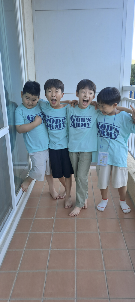 YTo0MTp7czo4OiJGaWxlTmFtZSI7czo0MDoiODgxMTkxNzAtNjY2Yi00OWE0LWIzOTMtMjY3MTYwZDM4MDFjLmpwZyI7czoxMjoiRmlsZURhdGVUaW1lIjtpOjE3NTM3NjYxOTY7czo4OiJGaWxlU2l6ZSI7aTozMDkxNzA7czo4OiJGaWxlVHlwZSI7aToyO3M6ODoiTWltZVR5cGUiO3M6MTA6ImltYWdlL2pwZWciO3M6MTM6IlNlY3Rpb25zRm91bmQiO3M6MzA6IkFOWV9UQUcsIElGRDAsIFRIVU1CTkFJTCwgRVhJRiI7czo4OiJDT01QVVRFRCI7YTo4OntzOjQ6Imh0bWwiO3M6MjU6IndpZHRoPSI0NTAiIGhlaWdodD0iMTAwMCIiO3M6NjoiSGVpZ2h0IjtpOjEwMDA7czo1OiJXaWR0aCI7aTo0NTA7czo3OiJJc0NvbG9yIjtpOjE7czoxNzoiQnl0ZU9yZGVyTW90b3JvbGEiO2k6MDtzOjE1OiJBcGVydHVyZUZOdW1iZXIiO3M6NToiZi8xLjgiO3M6MTg6IlRodW1ibmFpbC5GaWxlVHlwZSI7aToyO3M6MTg6IlRodW1ibmFpbC5NaW1lVHlwZSI7czoxMDoiaW1hZ2UvanBlZyI7fXM6NDoiTWFrZSI7czo3OiJzYW1zdW5nIjtzOjU6Ik1vZGVsIjtzOjg6IlNNLUEzMzZOIjtzOjExOiJYUmVzb2x1dGlvbiI7czo1OiIyNDAvMSI7czoxMToiWVJlc29sdXRpb24iO3M6NToiMjQwLzEiO3M6MTQ6IlJlc29sdXRpb25Vbml0IjtpOjI7czo4OiJTb2Z0d2FyZSI7czo1MDoiQWRvYmUgUGhvdG9zaG9wIExpZ2h0cm9vbSBDbGFzc2ljIDE0LjQgKE1hY2ludG9zaCkiO3M6ODoiRGF0ZVRpbWUiO3M6MTk6IjIwMjU6MDc6MjkgMTQ6MTE6MzQiO3M6MTY6IkV4aWZfSUZEX1BvaW50ZXIiO2k6MjE2O3M6OToiVEhVTUJOQUlMIjthOjY6e3M6MTE6IkNvbXByZXNzaW9uIjtpOjY7czoxMToiWFJlc29sdXRpb24iO3M6NDoiNzIvMSI7czoxMToiWVJlc29sdXRpb24iO3M6NDoiNzIvMSI7czoxNDoiUmVzb2x1dGlvblVuaXQiO2k6MjtzOjIxOiJKUEVHSW50ZXJjaGFuZ2VGb3JtYXQiO2k6NzQ0O3M6Mjc6IkpQRUdJbnRlcmNoYW5nZUZvcm1hdExlbmd0aCI7aTo4ODkzO31zOjEyOiJFeHBvc3VyZVRpbWUiO3M6NDoiMS81MCI7czo3OiJGTnVtYmVyIjtzOjU6IjE4LzEwIjtzOjE1OiJFeHBvc3VyZVByb2dyYW0iO2k6MjtzOjE1OiJJU09TcGVlZFJhdGluZ3MiO2k6MzI7czoxMToiRXhpZlZlcnNpb24iO3M6NDoiMDIzMSI7czoxNjoiRGF0ZVRpbWVPcmlnaW5hbCI7czoxOToiMjAyNTowNzoyNiAxODozNDo0NCI7czoxNzoiRGF0ZVRpbWVEaWdpdGl6ZWQiO3M6MTk6IjIwMjU6MDc6MjYgMTg6MzQ6NDQiO3M6MTk6IlVuZGVmaW5lZFRhZzoweDkwMTAiO3M6NjoiKzA5OjAwIjtzOjE5OiJVbmRlZmluZWRUYWc6MHg5MDExIjtzOjY6IiswOTowMCI7czoxNzoiU2h1dHRlclNwZWVkVmFsdWUiO3M6MTU6IjU2NDM4NTYvMTAwMDAwMCI7czoxMzoiQXBlcnR1cmVWYWx1ZSI7czoxNToiMTY5NTk5NC8xMDAwMDAwIjtzOjE1OiJCcmlnaHRuZXNzVmFsdWUiO3M6NzoiMzM5LzEwMCI7czoxNzoiRXhwb3N1cmVCaWFzVmFsdWUiO3M6NToiMC8xMDAiO3M6MTY6Ik1heEFwZXJ0dXJlVmFsdWUiO3M6NzoiMTY5LzEwMCI7czoxMjoiTWV0ZXJpbmdNb2RlIjtpOjI7czo1OiJGbGFzaCI7aTowO3M6MTE6IkZvY2FsTGVuZ3RoIjtzOjc6IjQ2NS8xMDAiO3M6MTg6IlN1YlNlY1RpbWVPcmlnaW5hbCI7czozOiIwMDMiO3M6MTk6IlN1YlNlY1RpbWVEaWdpdGl6ZWQiO3M6MzoiMDAzIjtzOjEwOiJDb2xvclNwYWNlIjtpOjY1NTM1O3M6MTI6IkV4cG9zdXJlTW9kZSI7aTowO3M6MTI6IldoaXRlQmFsYW5jZSI7aTowO3M6MTY6IkRpZ2l0YWxab29tUmF0aW8iO3M6NzoiMTAwLzEwMCI7czoyMToiRm9jYWxMZW5ndGhJbjM1bW1GaWxtIjtpOjI1O3M6MTY6IlNjZW5lQ2FwdHVyZVR5cGUiO2k6MDt9