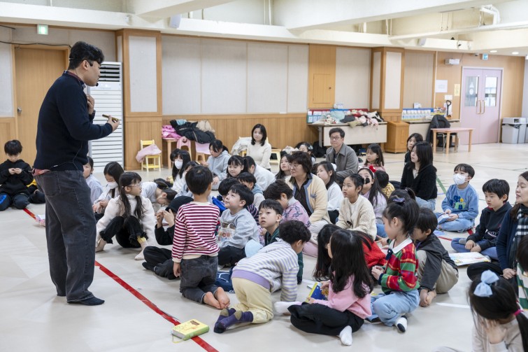 YTo1ODp7czo4OiJGaWxlTmFtZSI7czo0MDoiMDI3NjQ5OWYtMTcyYS00ODhmLWEwYTEtMTI2M2U3MWY5NWMwLmpwZyI7czoxMjoiRmlsZURhdGVUaW1lIjtpOjE3Njc2NjY1ODY7czo4OiJGaWxlU2l6ZSI7aToxMjczNjA4O3M6ODoiRmlsZVR5cGUiO2k6MjtzOjg6Ik1pbWVUeXBlIjtzOjEwOiJpbWFnZS9qcGVnIjtzOjEzOiJTZWN0aW9uc0ZvdW5kIjtzOjMwOiJBTllfVEFHLCBJRkQwLCBUSFVNQk5BSUwsIEVYSUYiO3M6ODoiQ09NUFVURUQiO2E6OTp7czo0OiJodG1sIjtzOjI2OiJ3aWR0aD0iMTY1NSIgaGVpZ2h0PSIxMTAzIiI7czo2OiJIZWlnaHQiO2k6MTEwMztzOjU6IldpZHRoIjtpOjE2NTU7czo3OiJJc0NvbG9yIjtpOjE7czoxNzoiQnl0ZU9yZGVyTW90b3JvbGEiO2k6MDtzOjE1OiJBcGVydHVyZUZOdW1iZXIiO3M6NToiZi8yLjgiO3M6OToiQ29weXJpZ2h0IjtzOjQ6IllBQkMiO3M6MTg6IlRodW1ibmFpbC5GaWxlVHlwZSI7aToyO3M6MTg6IlRodW1ibmFpbC5NaW1lVHlwZSI7czoxMDoiaW1hZ2UvanBlZyI7fXM6NDoiTWFrZSI7czo0OiJTT05ZIjtzOjU6Ik1vZGVsIjtzOjg6IklMQ0UtN000IjtzOjExOiJYUmVzb2x1dGlvbiI7czo1OiIyNDAvMSI7czoxMToiWVJlc29sdXRpb24iO3M6NToiMjQwLzEiO3M6MTQ6IlJlc29sdXRpb25Vbml0IjtpOjI7czo4OiJTb2Z0d2FyZSI7czo1MDoiQWRvYmUgUGhvdG9zaG9wIExpZ2h0cm9vbSBDbGFzc2ljIDE1LjEgKE1hY2ludG9zaCkiO3M6ODoiRGF0ZVRpbWUiO3M6MTk6IjIwMjY6MDE6MDYgMTE6MjY6MjkiO3M6NjoiQXJ0aXN0IjtzOjc6IllBQkNfU0ciO3M6OToiQ29weXJpZ2h0IjtzOjQ6IllBQkMiO3M6MTY6IkV4aWZfSUZEX1BvaW50ZXIiO2k6MjUyO3M6OToiVEhVTUJOQUlMIjthOjY6e3M6MTE6IkNvbXByZXNzaW9uIjtpOjY7czoxMToiWFJlc29sdXRpb24iO3M6NDoiNzIvMSI7czoxMToiWVJlc29sdXRpb24iO3M6NDoiNzIvMSI7czoxNDoiUmVzb2x1dGlvblVuaXQiO2k6MjtzOjIxOiJKUEVHSW50ZXJjaGFuZ2VGb3JtYXQiO2k6MTAzODtzOjI3OiJKUEVHSW50ZXJjaGFuZ2VGb3JtYXRMZW5ndGgiO2k6MTk0NDQ7fXM6MTI6IkV4cG9zdXJlVGltZSI7czo1OiIxLzEwMCI7czo3OiJGTnVtYmVyIjtzOjU6IjI4LzEwIjtzOjE1OiJFeHBvc3VyZVByb2dyYW0iO2k6MTtzOjE1OiJJU09TcGVlZFJhdGluZ3MiO2k6MzIwO3M6MTk6IlVuZGVmaW5lZFRhZzoweDg4MzAiO2k6MjtzOjE5OiJVbmRlZmluZWRUYWc6MHg4ODMyIjtpOjMyMDtzOjExOiJFeGlmVmVyc2lvbiI7czo0OiIwMjMyIjtzOjE2OiJEYXRlVGltZU9yaWdpbmFsIjtzOjE5OiIyMDI2OjAxOjA0IDExOjU5OjM3IjtzOjE3OiJEYXRlVGltZURpZ2l0aXplZCI7czoxOToiMjAyNjowMTowNCAxMTo1OTozNyI7czoxOToiVW5kZWZpbmVkVGFnOjB4OTAxMCI7czo2OiIrMDk6MDAiO3M6MTk6IlVuZGVmaW5lZFRhZzoweDkwMTEiO3M6NjoiKzA5OjAwIjtzOjE5OiJVbmRlZmluZWRUYWc6MHg5MDEyIjtzOjY6IiswOTowMCI7czoxNzoiU2h1dHRlclNwZWVkVmFsdWUiO3M6MTU6IjY2NDM4NTYvMTAwMDAwMCI7czoxMzoiQXBlcnR1cmVWYWx1ZSI7czoxNToiMjk3MDg1NC8xMDAwMDAwIjtzOjE1OiJCcmlnaHRuZXNzVmFsdWUiO3M6OToiODI5NC8yNTYwIjtzOjE3OiJFeHBvc3VyZUJpYXNWYWx1ZSI7czo0OiIwLzEwIjtzOjE2OiJNYXhBcGVydHVyZVZhbHVlIjtzOjc6Ijc2MC8yNTYiO3M6MTI6Ik1ldGVyaW5nTW9kZSI7aTo1O3M6MTE6IkxpZ2h0U291cmNlIjtpOjA7czo1OiJGbGFzaCI7aToxNjtzOjExOiJGb2NhbExlbmd0aCI7czo2OiIzNzAvMTAiO3M6MTg6IlN1YlNlY1RpbWVPcmlnaW5hbCI7czozOiIyMDciO3M6MTk6IlN1YlNlY1RpbWVEaWdpdGl6ZWQiO3M6MzoiMjA3IjtzOjEwOiJDb2xvclNwYWNlIjtpOjY1NTM1O3M6MjE6IkZvY2FsUGxhbmVYUmVzb2x1dGlvbiI7czoxNDoiNjQ0NDkzMzkvMzI3NjgiO3M6MjE6IkZvY2FsUGxhbmVZUmVzb2x1dGlvbiI7czoxNDoiNjQ0NDkzMzkvMzI3NjgiO3M6MjQ6IkZvY2FsUGxhbmVSZXNvbHV0aW9uVW5pdCI7aTozO3M6MTA6IkZpbGVTb3VyY2UiO3M6MToiAyI7czo5OiJTY2VuZVR5cGUiO3M6MToiASI7czoxNDoiQ3VzdG9tUmVuZGVyZWQiO2k6MDtzOjEyOiJFeHBvc3VyZU1vZGUiO2k6MTtzOjEyOiJXaGl0ZUJhbGFuY2UiO2k6MDtzOjE2OiJEaWdpdGFsWm9vbVJhdGlvIjtzOjU6IjE2LzE2IjtzOjIxOiJGb2NhbExlbmd0aEluMzVtbUZpbG0iO2k6Mzc7czoxNjoiU2NlbmVDYXB0dXJlVHlwZSI7aTowO3M6ODoiQ29udHJhc3QiO2k6MDtzOjEwOiJTYXR1cmF0aW9uIjtpOjA7czo5OiJTaGFycG5lc3MiO2k6MDtzOjE5OiJVbmRlZmluZWRUYWc6MHhBNDMyIjthOjQ6e2k6MDtzOjY6IjI0MC8xMCI7aToxO3M6NjoiNzAwLzEwIjtpOjI7czo1OiIyOC8xMCI7aTozO3M6NToiMjgvMTAiO31zOjE5OiJVbmRlZmluZWRUYWc6MHhBNDM0IjtzOjIxOiJGRSAyNC03MG1tIEYyLjggR00gSUkiO30=