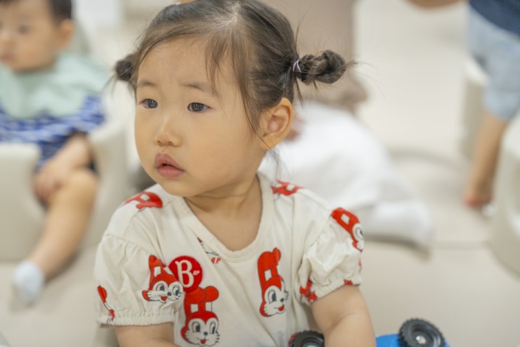 YTo1ODp7czo4OiJGaWxlTmFtZSI7czo0MDoiMDUyMmE5MjUtMDc5ZC00YzMxLTgxNGUtYzc3NzhmYThmZTZjLmpwZyI7czoxMjoiRmlsZURhdGVUaW1lIjtpOjE3NTMxNDY0ODU7czo4OiJGaWxlU2l6ZSI7aToxMDI3MDQxO3M6ODoiRmlsZVR5cGUiO2k6MjtzOjg6Ik1pbWVUeXBlIjtzOjEwOiJpbWFnZS9qcGVnIjtzOjEzOiJTZWN0aW9uc0ZvdW5kIjtzOjMwOiJBTllfVEFHLCBJRkQwLCBUSFVNQk5BSUwsIEVYSUYiO3M6ODoiQ09NUFVURUQiO2E6OTp7czo0OiJodG1sIjtzOjI2OiJ3aWR0aD0iMTc1MiIgaGVpZ2h0PSIxMTY4IiI7czo2OiJIZWlnaHQiO2k6MTE2ODtzOjU6IldpZHRoIjtpOjE3NTI7czo3OiJJc0NvbG9yIjtpOjE7czoxNzoiQnl0ZU9yZGVyTW90b3JvbGEiO2k6MDtzOjE1OiJBcGVydHVyZUZOdW1iZXIiO3M6NToiZi8zLjIiO3M6OToiQ29weXJpZ2h0IjtzOjQ6IllBQkMiO3M6MTg6IlRodW1ibmFpbC5GaWxlVHlwZSI7aToyO3M6MTg6IlRodW1ibmFpbC5NaW1lVHlwZSI7czoxMDoiaW1hZ2UvanBlZyI7fXM6NDoiTWFrZSI7czo0OiJTT05ZIjtzOjU6Ik1vZGVsIjtzOjg6IklMQ0UtN000IjtzOjExOiJYUmVzb2x1dGlvbiI7czo1OiIyNDAvMSI7czoxMToiWVJlc29sdXRpb24iO3M6NToiMjQwLzEiO3M6MTQ6IlJlc29sdXRpb25Vbml0IjtpOjI7czo4OiJTb2Z0d2FyZSI7czo1MDoiQWRvYmUgUGhvdG9zaG9wIExpZ2h0cm9vbSBDbGFzc2ljIDE0LjQgKE1hY2ludG9zaCkiO3M6ODoiRGF0ZVRpbWUiO3M6MTk6IjIwMjU6MDc6MjIgMDk6NTg6NDMiO3M6NjoiQXJ0aXN0IjtzOjc6IllBQkNfU0ciO3M6OToiQ29weXJpZ2h0IjtzOjQ6IllBQkMiO3M6MTY6IkV4aWZfSUZEX1BvaW50ZXIiO2k6MjUyO3M6OToiVEhVTUJOQUlMIjthOjY6e3M6MTE6IkNvbXByZXNzaW9uIjtpOjY7czoxMToiWFJlc29sdXRpb24iO3M6NDoiNzIvMSI7czoxMToiWVJlc29sdXRpb24iO3M6NDoiNzIvMSI7czoxNDoiUmVzb2x1dGlvblVuaXQiO2k6MjtzOjIxOiJKUEVHSW50ZXJjaGFuZ2VGb3JtYXQiO2k6MTAzODtzOjI3OiJKUEVHSW50ZXJjaGFuZ2VGb3JtYXRMZW5ndGgiO2k6MTE2NTY7fXM6MTI6IkV4cG9zdXJlVGltZSI7czo1OiIxLzMyMCI7czo3OiJGTnVtYmVyIjtzOjU6IjMyLzEwIjtzOjE1OiJFeHBvc3VyZVByb2dyYW0iO2k6MTtzOjE1OiJJU09TcGVlZFJhdGluZ3MiO2k6MTI1MDtzOjE5OiJVbmRlZmluZWRUYWc6MHg4ODMwIjtpOjI7czoxOToiVW5kZWZpbmVkVGFnOjB4ODgzMiI7aToxMjUwO3M6MTE6IkV4aWZWZXJzaW9uIjtzOjQ6IjAyMzIiO3M6MTY6IkRhdGVUaW1lT3JpZ2luYWwiO3M6MTk6IjIwMjU6MDc6MjAgMTE6NTE6MjQiO3M6MTc6IkRhdGVUaW1lRGlnaXRpemVkIjtzOjE5OiIyMDI1OjA3OjIwIDExOjUxOjI0IjtzOjE5OiJVbmRlZmluZWRUYWc6MHg5MDEwIjtzOjY6IiswOTowMCI7czoxOToiVW5kZWZpbmVkVGFnOjB4OTAxMSI7czo2OiIrMDk6MDAiO3M6MTk6IlVuZGVmaW5lZFRhZzoweDkwMTIiO3M6NjoiKzA5OjAwIjtzOjE3OiJTaHV0dGVyU3BlZWRWYWx1ZSI7czoxNToiODMyMTkyOC8xMDAwMDAwIjtzOjEzOiJBcGVydHVyZVZhbHVlIjtzOjE1OiIzMzU2MTQ0LzEwMDAwMDAiO3M6MTU6IkJyaWdodG5lc3NWYWx1ZSI7czo5OiI3NTg0LzI1NjAiO3M6MTc6IkV4cG9zdXJlQmlhc1ZhbHVlIjtzOjQ6IjAvMTAiO3M6MTY6Ik1heEFwZXJ0dXJlVmFsdWUiO3M6NzoiNzYwLzI1NiI7czoxMjoiTWV0ZXJpbmdNb2RlIjtpOjU7czoxMToiTGlnaHRTb3VyY2UiO2k6MDtzOjU6IkZsYXNoIjtpOjE2O3M6MTE6IkZvY2FsTGVuZ3RoIjtzOjY6IjU5MC8xMCI7czoxODoiU3ViU2VjVGltZU9yaWdpbmFsIjtzOjM6IjQ3NCI7czoxOToiU3ViU2VjVGltZURpZ2l0aXplZCI7czozOiI0NzQiO3M6MTA6IkNvbG9yU3BhY2UiO2k6NjU1MzU7czoyMToiRm9jYWxQbGFuZVhSZXNvbHV0aW9uIjtzOjE0OiI2NDQ0OTMzOS8zMjc2OCI7czoyMToiRm9jYWxQbGFuZVlSZXNvbHV0aW9uIjtzOjE0OiI2NDQ0OTMzOS8zMjc2OCI7czoyNDoiRm9jYWxQbGFuZVJlc29sdXRpb25Vbml0IjtpOjM7czoxMDoiRmlsZVNvdXJjZSI7czoxOiIDIjtzOjk6IlNjZW5lVHlwZSI7czoxOiIBIjtzOjE0OiJDdXN0b21SZW5kZXJlZCI7aTowO3M6MTI6IkV4cG9zdXJlTW9kZSI7aToxO3M6MTI6IldoaXRlQmFsYW5jZSI7aTowO3M6MTY6IkRpZ2l0YWxab29tUmF0aW8iO3M6NToiMTYvMTYiO3M6MjE6IkZvY2FsTGVuZ3RoSW4zNW1tRmlsbSI7aTo1OTtzOjE2OiJTY2VuZUNhcHR1cmVUeXBlIjtpOjA7czo4OiJDb250cmFzdCI7aTowO3M6MTA6IlNhdHVyYXRpb24iO2k6MDtzOjk6IlNoYXJwbmVzcyI7aTowO3M6MTk6IlVuZGVmaW5lZFRhZzoweEE0MzIiO2E6NDp7aTowO3M6NjoiMjQwLzEwIjtpOjE7czo2OiI3MDAvMTAiO2k6MjtzOjU6IjI4LzEwIjtpOjM7czo1OiIyOC8xMCI7fXM6MTk6IlVuZGVmaW5lZFRhZzoweEE0MzQiO3M6MjE6IkZFIDI0LTcwbW0gRjIuOCBHTSBJSSI7fQ==