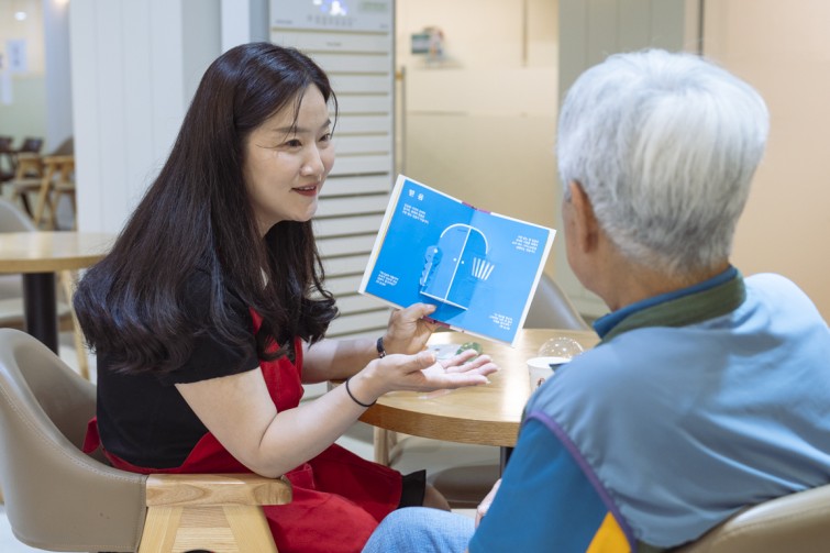 YTo1ODp7czo4OiJGaWxlTmFtZSI7czo0MDoiMDhiZjA0MzYtNzBhMy00YzE1LThhOTgtMTE3ZjFkMjhmMzE2LmpwZyI7czoxMjoiRmlsZURhdGVUaW1lIjtpOjE3NTI3Mzg5OTM7czo4OiJGaWxlU2l6ZSI7aTo1NzcxNTA7czo4OiJGaWxlVHlwZSI7aToyO3M6ODoiTWltZVR5cGUiO3M6MTA6ImltYWdlL2pwZWciO3M6MTM6IlNlY3Rpb25zRm91bmQiO3M6MzA6IkFOWV9UQUcsIElGRDAsIFRIVU1CTkFJTCwgRVhJRiI7czo4OiJDT01QVVRFRCI7YTo5OntzOjQ6Imh0bWwiO3M6MjU6IndpZHRoPSIxMTUyIiBoZWlnaHQ9Ijc2OCIiO3M6NjoiSGVpZ2h0IjtpOjc2ODtzOjU6IldpZHRoIjtpOjExNTI7czo3OiJJc0NvbG9yIjtpOjE7czoxNzoiQnl0ZU9yZGVyTW90b3JvbGEiO2k6MDtzOjE1OiJBcGVydHVyZUZOdW1iZXIiO3M6NToiZi8yLjgiO3M6OToiQ29weXJpZ2h0IjtzOjQ6IllBQkMiO3M6MTg6IlRodW1ibmFpbC5GaWxlVHlwZSI7aToyO3M6MTg6IlRodW1ibmFpbC5NaW1lVHlwZSI7czoxMDoiaW1hZ2UvanBlZyI7fXM6NDoiTWFrZSI7czo0OiJTT05ZIjtzOjU6Ik1vZGVsIjtzOjg6IklMQ0UtN000IjtzOjExOiJYUmVzb2x1dGlvbiI7czo1OiIyNDAvMSI7czoxMToiWVJlc29sdXRpb24iO3M6NToiMjQwLzEiO3M6MTQ6IlJlc29sdXRpb25Vbml0IjtpOjI7czo4OiJTb2Z0d2FyZSI7czo1MDoiQWRvYmUgUGhvdG9zaG9wIExpZ2h0cm9vbSBDbGFzc2ljIDE0LjQgKE1hY2ludG9zaCkiO3M6ODoiRGF0ZVRpbWUiO3M6MTk6IjIwMjU6MDc6MTcgMTY6NTE6MjMiO3M6NjoiQXJ0aXN0IjtzOjc6IllBQkNfU0ciO3M6OToiQ29weXJpZ2h0IjtzOjQ6IllBQkMiO3M6MTY6IkV4aWZfSUZEX1BvaW50ZXIiO2k6MjUyO3M6OToiVEhVTUJOQUlMIjthOjY6e3M6MTE6IkNvbXByZXNzaW9uIjtpOjY7czoxMToiWFJlc29sdXRpb24iO3M6NDoiNzIvMSI7czoxMToiWVJlc29sdXRpb24iO3M6NDoiNzIvMSI7czoxNDoiUmVzb2x1dGlvblVuaXQiO2k6MjtzOjIxOiJKUEVHSW50ZXJjaGFuZ2VGb3JtYXQiO2k6MTAzODtzOjI3OiJKUEVHSW50ZXJjaGFuZ2VGb3JtYXRMZW5ndGgiO2k6MTQ3NzM7fXM6MTI6IkV4cG9zdXJlVGltZSI7czo1OiIxLzEwMCI7czo3OiJGTnVtYmVyIjtzOjU6IjI4LzEwIjtzOjE1OiJFeHBvc3VyZVByb2dyYW0iO2k6MTtzOjE1OiJJU09TcGVlZFJhdGluZ3MiO2k6NTAwO3M6MTk6IlVuZGVmaW5lZFRhZzoweDg4MzAiO2k6MjtzOjE5OiJVbmRlZmluZWRUYWc6MHg4ODMyIjtpOjUwMDtzOjExOiJFeGlmVmVyc2lvbiI7czo0OiIwMjMyIjtzOjE2OiJEYXRlVGltZU9yaWdpbmFsIjtzOjE5OiIyMDI1OjA3OjE3IDEwOjEyOjUzIjtzOjE3OiJEYXRlVGltZURpZ2l0aXplZCI7czoxOToiMjAyNTowNzoxNyAxMDoxMjo1MyI7czoxOToiVW5kZWZpbmVkVGFnOjB4OTAxMCI7czo2OiIrMDk6MDAiO3M6MTk6IlVuZGVmaW5lZFRhZzoweDkwMTEiO3M6NjoiKzA5OjAwIjtzOjE5OiJVbmRlZmluZWRUYWc6MHg5MDEyIjtzOjY6IiswOTowMCI7czoxNzoiU2h1dHRlclNwZWVkVmFsdWUiO3M6MTU6IjY2NDM4NTYvMTAwMDAwMCI7czoxMzoiQXBlcnR1cmVWYWx1ZSI7czoxNToiMjk3MDg1NC8xMDAwMDAwIjtzOjE1OiJCcmlnaHRuZXNzVmFsdWUiO3M6OToiNTk2NC8yNTYwIjtzOjE3OiJFeHBvc3VyZUJpYXNWYWx1ZSI7czo0OiIwLzEwIjtzOjE2OiJNYXhBcGVydHVyZVZhbHVlIjtzOjc6Ijc2MC8yNTYiO3M6MTI6Ik1ldGVyaW5nTW9kZSI7aTo1O3M6MTE6IkxpZ2h0U291cmNlIjtpOjA7czo1OiJGbGFzaCI7aToxNjtzOjExOiJGb2NhbExlbmd0aCI7czo2OiIzNTAvMTAiO3M6MTg6IlN1YlNlY1RpbWVPcmlnaW5hbCI7czozOiI1MjMiO3M6MTk6IlN1YlNlY1RpbWVEaWdpdGl6ZWQiO3M6MzoiNTIzIjtzOjEwOiJDb2xvclNwYWNlIjtpOjY1NTM1O3M6MjE6IkZvY2FsUGxhbmVYUmVzb2x1dGlvbiI7czoxNDoiNjQ0NDkzMzkvMzI3NjgiO3M6MjE6IkZvY2FsUGxhbmVZUmVzb2x1dGlvbiI7czoxNDoiNjQ0NDkzMzkvMzI3NjgiO3M6MjQ6IkZvY2FsUGxhbmVSZXNvbHV0aW9uVW5pdCI7aTozO3M6MTA6IkZpbGVTb3VyY2UiO3M6MToiAyI7czo5OiJTY2VuZVR5cGUiO3M6MToiASI7czoxNDoiQ3VzdG9tUmVuZGVyZWQiO2k6MDtzOjEyOiJFeHBvc3VyZU1vZGUiO2k6MTtzOjEyOiJXaGl0ZUJhbGFuY2UiO2k6MTtzOjE2OiJEaWdpdGFsWm9vbVJhdGlvIjtzOjU6IjE2LzE2IjtzOjIxOiJGb2NhbExlbmd0aEluMzVtbUZpbG0iO2k6NTI7czoxNjoiU2NlbmVDYXB0dXJlVHlwZSI7aTowO3M6ODoiQ29udHJhc3QiO2k6MDtzOjEwOiJTYXR1cmF0aW9uIjtpOjA7czo5OiJTaGFycG5lc3MiO2k6MDtzOjE5OiJVbmRlZmluZWRUYWc6MHhBNDMyIjthOjQ6e2k6MDtzOjY6IjI0MC8xMCI7aToxO3M6NjoiNzAwLzEwIjtpOjI7czo1OiIyOC8xMCI7aTozO3M6NToiMjgvMTAiO31zOjE5OiJVbmRlZmluZWRUYWc6MHhBNDM0IjtzOjIxOiJGRSAyNC03MG1tIEYyLjggR00gSUkiO30=