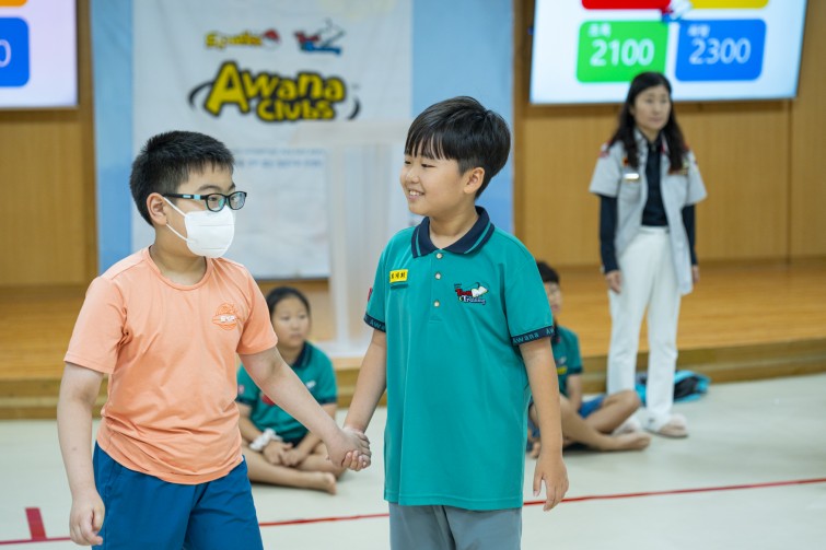 YTo1ODp7czo4OiJGaWxlTmFtZSI7czo0MDoiMGUzOWRiN2MtZjY2NS00OWEyLWE4OWYtYTkyNjYzMGExMDBiLmpwZyI7czoxMjoiRmlsZURhdGVUaW1lIjtpOjE3NTc4MjAxODM7czo4OiJGaWxlU2l6ZSI7aToxMjQ3NDgwO3M6ODoiRmlsZVR5cGUiO2k6MjtzOjg6Ik1pbWVUeXBlIjtzOjEwOiJpbWFnZS9qcGVnIjtzOjEzOiJTZWN0aW9uc0ZvdW5kIjtzOjMwOiJBTllfVEFHLCBJRkQwLCBUSFVNQk5BSUwsIEVYSUYiO3M6ODoiQ09NUFVURUQiO2E6OTp7czo0OiJodG1sIjtzOjI2OiJ3aWR0aD0iMTc1MiIgaGVpZ2h0PSIxMTY4IiI7czo2OiJIZWlnaHQiO2k6MTE2ODtzOjU6IldpZHRoIjtpOjE3NTI7czo3OiJJc0NvbG9yIjtpOjE7czoxNzoiQnl0ZU9yZGVyTW90b3JvbGEiO2k6MDtzOjE1OiJBcGVydHVyZUZOdW1iZXIiO3M6NToiZi8yLjgiO3M6OToiQ29weXJpZ2h0IjtzOjQ6IllBQkMiO3M6MTg6IlRodW1ibmFpbC5GaWxlVHlwZSI7aToyO3M6MTg6IlRodW1ibmFpbC5NaW1lVHlwZSI7czoxMDoiaW1hZ2UvanBlZyI7fXM6NDoiTWFrZSI7czo0OiJTT05ZIjtzOjU6Ik1vZGVsIjtzOjg6IklMQ0UtN000IjtzOjExOiJYUmVzb2x1dGlvbiI7czo1OiIyNDAvMSI7czoxMToiWVJlc29sdXRpb24iO3M6NToiMjQwLzEiO3M6MTQ6IlJlc29sdXRpb25Vbml0IjtpOjI7czo4OiJTb2Z0d2FyZSI7czo1MjoiQWRvYmUgUGhvdG9zaG9wIExpZ2h0cm9vbSBDbGFzc2ljIDE0LjUuMSAoTWFjaW50b3NoKSI7czo4OiJEYXRlVGltZSI7czoxOToiMjAyNTowOToxNCAxMjoyMToyNyI7czo2OiJBcnRpc3QiO3M6NzoiWUFCQ19TRyI7czo5OiJDb3B5cmlnaHQiO3M6NDoiWUFCQyI7czoxNjoiRXhpZl9JRkRfUG9pbnRlciI7aToyNTQ7czo5OiJUSFVNQk5BSUwiO2E6Njp7czoxMToiQ29tcHJlc3Npb24iO2k6NjtzOjExOiJYUmVzb2x1dGlvbiI7czo0OiI3Mi8xIjtzOjExOiJZUmVzb2x1dGlvbiI7czo0OiI3Mi8xIjtzOjE0OiJSZXNvbHV0aW9uVW5pdCI7aToyO3M6MjE6IkpQRUdJbnRlcmNoYW5nZUZvcm1hdCI7aToxMDQwO3M6Mjc6IkpQRUdJbnRlcmNoYW5nZUZvcm1hdExlbmd0aCI7aToxNjY3Mjt9czoxMjoiRXhwb3N1cmVUaW1lIjtzOjU6IjEvMjUwIjtzOjc6IkZOdW1iZXIiO3M6NToiMjgvMTAiO3M6MTU6IkV4cG9zdXJlUHJvZ3JhbSI7aToxO3M6MTU6IklTT1NwZWVkUmF0aW5ncyI7aTo2NDA7czoxOToiVW5kZWZpbmVkVGFnOjB4ODgzMCI7aToyO3M6MTk6IlVuZGVmaW5lZFRhZzoweDg4MzIiO2k6NjQwO3M6MTE6IkV4aWZWZXJzaW9uIjtzOjQ6IjAyMzIiO3M6MTY6IkRhdGVUaW1lT3JpZ2luYWwiO3M6MTk6IjIwMjU6MDk6MTMgMTE6MTI6MDAiO3M6MTc6IkRhdGVUaW1lRGlnaXRpemVkIjtzOjE5OiIyMDI1OjA5OjEzIDExOjEyOjAwIjtzOjE5OiJVbmRlZmluZWRUYWc6MHg5MDEwIjtzOjY6IiswOTowMCI7czoxOToiVW5kZWZpbmVkVGFnOjB4OTAxMSI7czo2OiIrMDk6MDAiO3M6MTk6IlVuZGVmaW5lZFRhZzoweDkwMTIiO3M6NjoiKzA5OjAwIjtzOjE3OiJTaHV0dGVyU3BlZWRWYWx1ZSI7czoxNToiNzk2NTc4NC8xMDAwMDAwIjtzOjEzOiJBcGVydHVyZVZhbHVlIjtzOjE1OiIyOTcwODU0LzEwMDAwMDAiO3M6MTU6IkJyaWdodG5lc3NWYWx1ZSI7czo5OiI4ODA0LzI1NjAiO3M6MTc6IkV4cG9zdXJlQmlhc1ZhbHVlIjtzOjQ6IjAvMTAiO3M6MTY6Ik1heEFwZXJ0dXJlVmFsdWUiO3M6NzoiNzYwLzI1NiI7czoxMjoiTWV0ZXJpbmdNb2RlIjtpOjU7czoxMToiTGlnaHRTb3VyY2UiO2k6MDtzOjU6IkZsYXNoIjtpOjEzO3M6MTE6IkZvY2FsTGVuZ3RoIjtzOjY6IjcwMC8xMCI7czoxODoiU3ViU2VjVGltZU9yaWdpbmFsIjtzOjM6IjE4OCI7czoxOToiU3ViU2VjVGltZURpZ2l0aXplZCI7czozOiIxODgiO3M6MTA6IkNvbG9yU3BhY2UiO2k6NjU1MzU7czoyMToiRm9jYWxQbGFuZVhSZXNvbHV0aW9uIjtzOjE0OiI2NDQ0OTMzOS8zMjc2OCI7czoyMToiRm9jYWxQbGFuZVlSZXNvbHV0aW9uIjtzOjE0OiI2NDQ0OTMzOS8zMjc2OCI7czoyNDoiRm9jYWxQbGFuZVJlc29sdXRpb25Vbml0IjtpOjM7czoxMDoiRmlsZVNvdXJjZSI7czoxOiIDIjtzOjk6IlNjZW5lVHlwZSI7czoxOiIBIjtzOjE0OiJDdXN0b21SZW5kZXJlZCI7aTowO3M6MTI6IkV4cG9zdXJlTW9kZSI7aToxO3M6MTI6IldoaXRlQmFsYW5jZSI7aToxO3M6MTY6IkRpZ2l0YWxab29tUmF0aW8iO3M6NToiMTYvMTYiO3M6MjE6IkZvY2FsTGVuZ3RoSW4zNW1tRmlsbSI7aTo3MDtzOjE2OiJTY2VuZUNhcHR1cmVUeXBlIjtpOjA7czo4OiJDb250cmFzdCI7aTowO3M6MTA6IlNhdHVyYXRpb24iO2k6MDtzOjk6IlNoYXJwbmVzcyI7aTowO3M6MTk6IlVuZGVmaW5lZFRhZzoweEE0MzIiO2E6NDp7aTowO3M6NjoiMjQwLzEwIjtpOjE7czo2OiI3MDAvMTAiO2k6MjtzOjU6IjI4LzEwIjtpOjM7czo1OiIyOC8xMCI7fXM6MTk6IlVuZGVmaW5lZFRhZzoweEE0MzQiO3M6MjE6IkZFIDI0LTcwbW0gRjIuOCBHTSBJSSI7fQ==