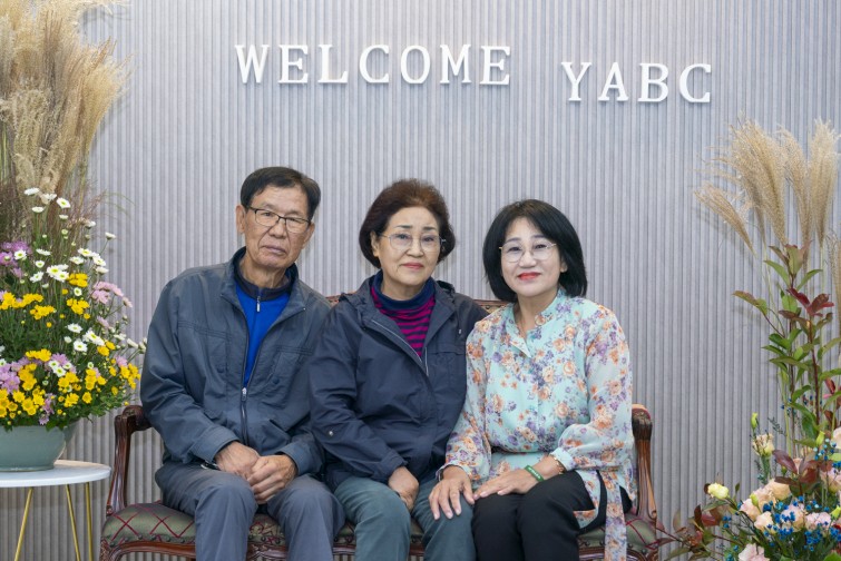 YTo1NDp7czo4OiJGaWxlTmFtZSI7czo0MDoiMGU0NWFiMDYtY2IwZi00YzhmLWJiYTAtZmFmNDgwZDA4YjYyLmpwZyI7czoxMjoiRmlsZURhdGVUaW1lIjtpOjE3NjIyNDU1NjI7czo4OiJGaWxlU2l6ZSI7aToxNDIyOTgyO3M6ODoiRmlsZVR5cGUiO2k6MjtzOjg6Ik1pbWVUeXBlIjtzOjEwOiJpbWFnZS9qcGVnIjtzOjEzOiJTZWN0aW9uc0ZvdW5kIjtzOjMwOiJBTllfVEFHLCBJRkQwLCBUSFVNQk5BSUwsIEVYSUYiO3M6ODoiQ09NUFVURUQiO2E6ODp7czo0OiJodG1sIjtzOjI2OiJ3aWR0aD0iMTUyNyIgaGVpZ2h0PSIxMDE5IiI7czo2OiJIZWlnaHQiO2k6MTAxOTtzOjU6IldpZHRoIjtpOjE1Mjc7czo3OiJJc0NvbG9yIjtpOjE7czoxNzoiQnl0ZU9yZGVyTW90b3JvbGEiO2k6MDtzOjE1OiJBcGVydHVyZUZOdW1iZXIiO3M6NToiZi8yLjgiO3M6MTg6IlRodW1ibmFpbC5GaWxlVHlwZSI7aToyO3M6MTg6IlRodW1ibmFpbC5NaW1lVHlwZSI7czoxMDoiaW1hZ2UvanBlZyI7fXM6NDoiTWFrZSI7czo0OiJTT05ZIjtzOjU6Ik1vZGVsIjtzOjk6IklMQ0UtN1JNMyI7czoxMToiWFJlc29sdXRpb24iO3M6NToiMjQwLzEiO3M6MTE6IllSZXNvbHV0aW9uIjtzOjU6IjI0MC8xIjtzOjE0OiJSZXNvbHV0aW9uVW5pdCI7aToyO3M6ODoiU29mdHdhcmUiO3M6NTA6IkFkb2JlIFBob3Rvc2hvcCBMaWdodHJvb20gQ2xhc3NpYyAxNS4wIChNYWNpbnRvc2gpIjtzOjg6IkRhdGVUaW1lIjtzOjE5OiIyMDI1OjExOjA0IDE0OjA1OjIwIjtzOjE2OiJFeGlmX0lGRF9Qb2ludGVyIjtpOjIxNDtzOjk6IlRIVU1CTkFJTCI7YTo2OntzOjExOiJDb21wcmVzc2lvbiI7aTo2O3M6MTE6IlhSZXNvbHV0aW9uIjtzOjQ6IjcyLzEiO3M6MTE6IllSZXNvbHV0aW9uIjtzOjQ6IjcyLzEiO3M6MTQ6IlJlc29sdXRpb25Vbml0IjtpOjI7czoyMToiSlBFR0ludGVyY2hhbmdlRm9ybWF0IjtpOjk3NjtzOjI3OiJKUEVHSW50ZXJjaGFuZ2VGb3JtYXRMZW5ndGgiO2k6MTc5MTc7fXM6MTI6IkV4cG9zdXJlVGltZSI7czo1OiIxLzIwMCI7czo3OiJGTnVtYmVyIjtzOjU6IjI4LzEwIjtzOjE1OiJFeHBvc3VyZVByb2dyYW0iO2k6MTtzOjE1OiJJU09TcGVlZFJhdGluZ3MiO2k6NjQwO3M6MTk6IlVuZGVmaW5lZFRhZzoweDg4MzAiO2k6MjtzOjE5OiJVbmRlZmluZWRUYWc6MHg4ODMyIjtpOjY0MDtzOjExOiJFeGlmVmVyc2lvbiI7czo0OiIwMjMxIjtzOjE2OiJEYXRlVGltZU9yaWdpbmFsIjtzOjE5OiIyMDI1OjEwOjI2IDA5OjE1OjAzIjtzOjE3OiJEYXRlVGltZURpZ2l0aXplZCI7czoxOToiMjAyNToxMDoyNiAwOToxNTowMyI7czoxOToiVW5kZWZpbmVkVGFnOjB4OTAxMCI7czo2OiIrMDk6MDAiO3M6MTk6IlVuZGVmaW5lZFRhZzoweDkwMTEiO3M6NjoiKzA5OjAwIjtzOjE5OiJVbmRlZmluZWRUYWc6MHg5MDEyIjtzOjY6IiswOTowMCI7czoxNzoiU2h1dHRlclNwZWVkVmFsdWUiO3M6MTU6Ijc2NDM4NTYvMTAwMDAwMCI7czoxMzoiQXBlcnR1cmVWYWx1ZSI7czoxNToiMjk3MDg1NC8xMDAwMDAwIjtzOjE1OiJCcmlnaHRuZXNzVmFsdWUiO3M6OToiNTM4NC8yNTYwIjtzOjE3OiJFeHBvc3VyZUJpYXNWYWx1ZSI7czo0OiIwLzEwIjtzOjE2OiJNYXhBcGVydHVyZVZhbHVlIjtzOjc6Ijc2MC8yNTYiO3M6MTI6Ik1ldGVyaW5nTW9kZSI7aTo1O3M6MTE6IkxpZ2h0U291cmNlIjtpOjA7czo1OiJGbGFzaCI7aToxMztzOjExOiJGb2NhbExlbmd0aCI7czo2OiI1MDAvMTAiO3M6MTA6IkNvbG9yU3BhY2UiO2k6NjU1MzU7czoyMToiRm9jYWxQbGFuZVhSZXNvbHV0aW9uIjtzOjE0OiI3MDkyNDEzNC8zMjc2OCI7czoyMToiRm9jYWxQbGFuZVlSZXNvbHV0aW9uIjtzOjE0OiI3MDkyNDEzNC8zMjc2OCI7czoyNDoiRm9jYWxQbGFuZVJlc29sdXRpb25Vbml0IjtpOjM7czoxMDoiRmlsZVNvdXJjZSI7czoxOiIDIjtzOjk6IlNjZW5lVHlwZSI7czoxOiIBIjtzOjE0OiJDdXN0b21SZW5kZXJlZCI7aTowO3M6MTI6IkV4cG9zdXJlTW9kZSI7aToxO3M6MTI6IldoaXRlQmFsYW5jZSI7aTowO3M6MTY6IkRpZ2l0YWxab29tUmF0aW8iO3M6NToiMTYvMTYiO3M6MjE6IkZvY2FsTGVuZ3RoSW4zNW1tRmlsbSI7aTo1MDtzOjE2OiJTY2VuZUNhcHR1cmVUeXBlIjtpOjA7czo4OiJDb250cmFzdCI7aTowO3M6MTA6IlNhdHVyYXRpb24iO2k6MDtzOjk6IlNoYXJwbmVzcyI7aTowO3M6MTk6IlVuZGVmaW5lZFRhZzoweEE0MzIiO2E6NDp7aTowO3M6NjoiMjQwLzEwIjtpOjE7czo2OiI3MDAvMTAiO2k6MjtzOjU6IjI4LzEwIjtpOjM7czo1OiIyOC8xMCI7fXM6MTk6IlVuZGVmaW5lZFRhZzoweEE0MzQiO3M6MjE6IkZFIDI0LTcwbW0gRjIuOCBHTSBJSSI7fQ==