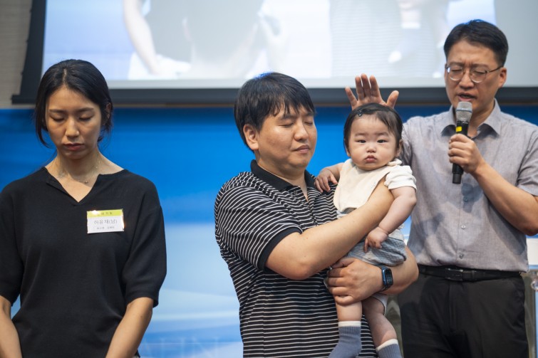 YTo1ODp7czo4OiJGaWxlTmFtZSI7czo0MDoiMTgxMTYxNzktOTMyZS00NzdmLThkNjYtY2E1MWRkZmRlMzVhLmpwZyI7czoxMjoiRmlsZURhdGVUaW1lIjtpOjE3NTMxNDYzOTA7czo4OiJGaWxlU2l6ZSI7aToxMTg4ODI2O3M6ODoiRmlsZVR5cGUiO2k6MjtzOjg6Ik1pbWVUeXBlIjtzOjEwOiJpbWFnZS9qcGVnIjtzOjEzOiJTZWN0aW9uc0ZvdW5kIjtzOjMwOiJBTllfVEFHLCBJRkQwLCBUSFVNQk5BSUwsIEVYSUYiO3M6ODoiQ09NUFVURUQiO2E6OTp7czo0OiJodG1sIjtzOjI2OiJ3aWR0aD0iMTc1MiIgaGVpZ2h0PSIxMTY4IiI7czo2OiJIZWlnaHQiO2k6MTE2ODtzOjU6IldpZHRoIjtpOjE3NTI7czo3OiJJc0NvbG9yIjtpOjE7czoxNzoiQnl0ZU9yZGVyTW90b3JvbGEiO2k6MDtzOjE1OiJBcGVydHVyZUZOdW1iZXIiO3M6NToiZi80LjAiO3M6OToiQ29weXJpZ2h0IjtzOjQ6IllBQkMiO3M6MTg6IlRodW1ibmFpbC5GaWxlVHlwZSI7aToyO3M6MTg6IlRodW1ibmFpbC5NaW1lVHlwZSI7czoxMDoiaW1hZ2UvanBlZyI7fXM6NDoiTWFrZSI7czo0OiJTT05ZIjtzOjU6Ik1vZGVsIjtzOjg6IklMQ0UtN000IjtzOjExOiJYUmVzb2x1dGlvbiI7czo1OiIyNDAvMSI7czoxMToiWVJlc29sdXRpb24iO3M6NToiMjQwLzEiO3M6MTQ6IlJlc29sdXRpb25Vbml0IjtpOjI7czo4OiJTb2Z0d2FyZSI7czo1MDoiQWRvYmUgUGhvdG9zaG9wIExpZ2h0cm9vbSBDbGFzc2ljIDE0LjQgKE1hY2ludG9zaCkiO3M6ODoiRGF0ZVRpbWUiO3M6MTk6IjIwMjU6MDc6MjAgMTU6MzU6NTUiO3M6NjoiQXJ0aXN0IjtzOjc6IllBQkNfU0ciO3M6OToiQ29weXJpZ2h0IjtzOjQ6IllBQkMiO3M6MTY6IkV4aWZfSUZEX1BvaW50ZXIiO2k6MjUyO3M6OToiVEhVTUJOQUlMIjthOjY6e3M6MTE6IkNvbXByZXNzaW9uIjtpOjY7czoxMToiWFJlc29sdXRpb24iO3M6NDoiNzIvMSI7czoxMToiWVJlc29sdXRpb24iO3M6NDoiNzIvMSI7czoxNDoiUmVzb2x1dGlvblVuaXQiO2k6MjtzOjIxOiJKUEVHSW50ZXJjaGFuZ2VGb3JtYXQiO2k6MTAzODtzOjI3OiJKUEVHSW50ZXJjaGFuZ2VGb3JtYXRMZW5ndGgiO2k6MTU2MTc7fXM6MTI6IkV4cG9zdXJlVGltZSI7czo0OiIxLzYwIjtzOjc6IkZOdW1iZXIiO3M6MzoiNC8xIjtzOjE1OiJFeHBvc3VyZVByb2dyYW0iO2k6MTtzOjE1OiJJU09TcGVlZFJhdGluZ3MiO2k6NDAwO3M6MTk6IlVuZGVmaW5lZFRhZzoweDg4MzAiO2k6MjtzOjE5OiJVbmRlZmluZWRUYWc6MHg4ODMyIjtpOjQwMDtzOjExOiJFeGlmVmVyc2lvbiI7czo0OiIwMjMyIjtzOjE2OiJEYXRlVGltZU9yaWdpbmFsIjtzOjE5OiIyMDI1OjA3OjIwIDEyOjQwOjQ1IjtzOjE3OiJEYXRlVGltZURpZ2l0aXplZCI7czoxOToiMjAyNTowNzoyMCAxMjo0MDo0NSI7czoxOToiVW5kZWZpbmVkVGFnOjB4OTAxMCI7czo2OiIrMDk6MDAiO3M6MTk6IlVuZGVmaW5lZFRhZzoweDkwMTEiO3M6NjoiKzA5OjAwIjtzOjE5OiJVbmRlZmluZWRUYWc6MHg5MDEyIjtzOjY6IiswOTowMCI7czoxNzoiU2h1dHRlclNwZWVkVmFsdWUiO3M6MTU6IjU5MDY4OTEvMTAwMDAwMCI7czoxMzoiQXBlcnR1cmVWYWx1ZSI7czozOiI0LzEiO3M6MTU6IkJyaWdodG5lc3NWYWx1ZSI7czo5OiI2MzY0LzI1NjAiO3M6MTc6IkV4cG9zdXJlQmlhc1ZhbHVlIjtzOjQ6IjAvMTAiO3M6MTY6Ik1heEFwZXJ0dXJlVmFsdWUiO3M6ODoiMTAyNC8yNTYiO3M6MTI6Ik1ldGVyaW5nTW9kZSI7aTo1O3M6MTE6IkxpZ2h0U291cmNlIjtpOjA7czo1OiJGbGFzaCI7aToxMztzOjExOiJGb2NhbExlbmd0aCI7czo2OiI3MDAvMTAiO3M6MTg6IlN1YlNlY1RpbWVPcmlnaW5hbCI7czozOiI5MjUiO3M6MTk6IlN1YlNlY1RpbWVEaWdpdGl6ZWQiO3M6MzoiOTI1IjtzOjEwOiJDb2xvclNwYWNlIjtpOjY1NTM1O3M6MjE6IkZvY2FsUGxhbmVYUmVzb2x1dGlvbiI7czoxNDoiNjQ0NDkzMzkvMzI3NjgiO3M6MjE6IkZvY2FsUGxhbmVZUmVzb2x1dGlvbiI7czoxNDoiNjQ0NDkzMzkvMzI3NjgiO3M6MjQ6IkZvY2FsUGxhbmVSZXNvbHV0aW9uVW5pdCI7aTozO3M6MTA6IkZpbGVTb3VyY2UiO3M6MToiAyI7czo5OiJTY2VuZVR5cGUiO3M6MToiASI7czoxNDoiQ3VzdG9tUmVuZGVyZWQiO2k6MDtzOjEyOiJFeHBvc3VyZU1vZGUiO2k6MTtzOjEyOiJXaGl0ZUJhbGFuY2UiO2k6MTtzOjE2OiJEaWdpdGFsWm9vbVJhdGlvIjtzOjU6IjE2LzE2IjtzOjIxOiJGb2NhbExlbmd0aEluMzVtbUZpbG0iO2k6NzA7czoxNjoiU2NlbmVDYXB0dXJlVHlwZSI7aTowO3M6ODoiQ29udHJhc3QiO2k6MDtzOjEwOiJTYXR1cmF0aW9uIjtpOjA7czo5OiJTaGFycG5lc3MiO2k6MDtzOjE5OiJVbmRlZmluZWRUYWc6MHhBNDMyIjthOjQ6e2k6MDtzOjY6IjcwMC8xMCI7aToxO3M6NzoiMjAwMC8xMCI7aToyO3M6NToiNDAvMTAiO2k6MztzOjU6IjQwLzEwIjt9czoxOToiVW5kZWZpbmVkVGFnOjB4QTQzNCI7czoyMDoiRkUgNzAtMjAwbW0gRjQgRyBPU1MiO30=