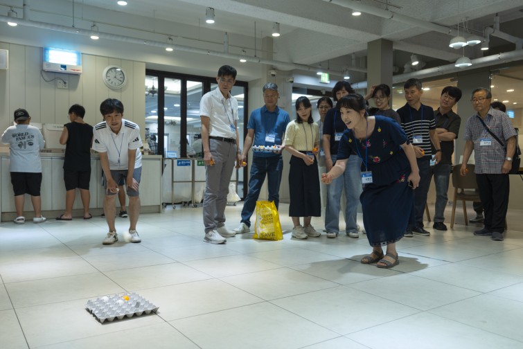 YTo1ODp7czo4OiJGaWxlTmFtZSI7czo0MDoiMTg4N2M4NzctZWJjMy00ZTc1LWE5NTQtMjA3Y2NkYTY4NTFiLmpwZyI7czoxMjoiRmlsZURhdGVUaW1lIjtpOjE3NTY1NDkyMzc7czo4OiJGaWxlU2l6ZSI7aTo4Njg4MzU7czo4OiJGaWxlVHlwZSI7aToyO3M6ODoiTWltZVR5cGUiO3M6MTA6ImltYWdlL2pwZWciO3M6MTM6IlNlY3Rpb25zRm91bmQiO3M6MzA6IkFOWV9UQUcsIElGRDAsIFRIVU1CTkFJTCwgRVhJRiI7czo4OiJDT01QVVRFRCI7YTo5OntzOjQ6Imh0bWwiO3M6MjU6IndpZHRoPSIxNDUzIiBoZWlnaHQ9Ijk2OSIiO3M6NjoiSGVpZ2h0IjtpOjk2OTtzOjU6IldpZHRoIjtpOjE0NTM7czo3OiJJc0NvbG9yIjtpOjE7czoxNzoiQnl0ZU9yZGVyTW90b3JvbGEiO2k6MDtzOjE1OiJBcGVydHVyZUZOdW1iZXIiO3M6NToiZi8yLjgiO3M6OToiQ29weXJpZ2h0IjtzOjQ6IllBQkMiO3M6MTg6IlRodW1ibmFpbC5GaWxlVHlwZSI7aToyO3M6MTg6IlRodW1ibmFpbC5NaW1lVHlwZSI7czoxMDoiaW1hZ2UvanBlZyI7fXM6NDoiTWFrZSI7czo0OiJTT05ZIjtzOjU6Ik1vZGVsIjtzOjg6IklMQ0UtN000IjtzOjExOiJYUmVzb2x1dGlvbiI7czo1OiIyNDAvMSI7czoxMToiWVJlc29sdXRpb24iO3M6NToiMjQwLzEiO3M6MTQ6IlJlc29sdXRpb25Vbml0IjtpOjI7czo4OiJTb2Z0d2FyZSI7czo1MjoiQWRvYmUgUGhvdG9zaG9wIExpZ2h0cm9vbSBDbGFzc2ljIDE0LjUuMSAoTWFjaW50b3NoKSI7czo4OiJEYXRlVGltZSI7czoxOToiMjAyNTowODozMCAxOToxNjowNSI7czo2OiJBcnRpc3QiO3M6NzoiWUFCQ19TRyI7czo5OiJDb3B5cmlnaHQiO3M6NDoiWUFCQyI7czoxNjoiRXhpZl9JRkRfUG9pbnRlciI7aToyNTQ7czo5OiJUSFVNQk5BSUwiO2E6Njp7czoxMToiQ29tcHJlc3Npb24iO2k6NjtzOjExOiJYUmVzb2x1dGlvbiI7czo0OiI3Mi8xIjtzOjExOiJZUmVzb2x1dGlvbiI7czo0OiI3Mi8xIjtzOjE0OiJSZXNvbHV0aW9uVW5pdCI7aToyO3M6MjE6IkpQRUdJbnRlcmNoYW5nZUZvcm1hdCI7aToxMDQwO3M6Mjc6IkpQRUdJbnRlcmNoYW5nZUZvcm1hdExlbmd0aCI7aToxNDc4OTt9czoxMjoiRXhwb3N1cmVUaW1lIjtzOjQ6IjEvNjAiO3M6NzoiRk51bWJlciI7czo1OiIyOC8xMCI7czoxNToiRXhwb3N1cmVQcm9ncmFtIjtpOjE7czoxNToiSVNPU3BlZWRSYXRpbmdzIjtpOjEyNTtzOjE5OiJVbmRlZmluZWRUYWc6MHg4ODMwIjtpOjI7czoxOToiVW5kZWZpbmVkVGFnOjB4ODgzMiI7aToxMjU7czoxMToiRXhpZlZlcnNpb24iO3M6NDoiMDIzMiI7czoxNjoiRGF0ZVRpbWVPcmlnaW5hbCI7czoxOToiMjAyNTowODozMCAxNTo1NDo1OSI7czoxNzoiRGF0ZVRpbWVEaWdpdGl6ZWQiO3M6MTk6IjIwMjU6MDg6MzAgMTU6NTQ6NTkiO3M6MTk6IlVuZGVmaW5lZFRhZzoweDkwMTAiO3M6NjoiKzA5OjAwIjtzOjE5OiJVbmRlZmluZWRUYWc6MHg5MDExIjtzOjY6IiswOTowMCI7czoxOToiVW5kZWZpbmVkVGFnOjB4OTAxMiI7czo2OiIrMDk6MDAiO3M6MTc6IlNodXR0ZXJTcGVlZFZhbHVlIjtzOjE1OiI1OTA2ODkxLzEwMDAwMDAiO3M6MTM6IkFwZXJ0dXJlVmFsdWUiO3M6MTU6IjI5NzA4NTQvMTAwMDAwMCI7czoxNToiQnJpZ2h0bmVzc1ZhbHVlIjtzOjk6IjgwNzQvMjU2MCI7czoxNzoiRXhwb3N1cmVCaWFzVmFsdWUiO3M6NDoiMC8xMCI7czoxNjoiTWF4QXBlcnR1cmVWYWx1ZSI7czo3OiI3NjAvMjU2IjtzOjEyOiJNZXRlcmluZ01vZGUiO2k6NTtzOjExOiJMaWdodFNvdXJjZSI7aTowO3M6NToiRmxhc2giO2k6MTM7czoxMToiRm9jYWxMZW5ndGgiO3M6NjoiMjUwLzEwIjtzOjE4OiJTdWJTZWNUaW1lT3JpZ2luYWwiO3M6MzoiMjMzIjtzOjE5OiJTdWJTZWNUaW1lRGlnaXRpemVkIjtzOjM6IjIzMyI7czoxMDoiQ29sb3JTcGFjZSI7aTo2NTUzNTtzOjIxOiJGb2NhbFBsYW5lWFJlc29sdXRpb24iO3M6MTQ6IjY0NDQ5MzM5LzMyNzY4IjtzOjIxOiJGb2NhbFBsYW5lWVJlc29sdXRpb24iO3M6MTQ6IjY0NDQ5MzM5LzMyNzY4IjtzOjI0OiJGb2NhbFBsYW5lUmVzb2x1dGlvblVuaXQiO2k6MztzOjEwOiJGaWxlU291cmNlIjtzOjE6IgMiO3M6OToiU2NlbmVUeXBlIjtzOjE6IgEiO3M6MTQ6IkN1c3RvbVJlbmRlcmVkIjtpOjA7czoxMjoiRXhwb3N1cmVNb2RlIjtpOjE7czoxMjoiV2hpdGVCYWxhbmNlIjtpOjE7czoxNjoiRGlnaXRhbFpvb21SYXRpbyI7czo1OiIxNi8xNiI7czoyMToiRm9jYWxMZW5ndGhJbjM1bW1GaWxtIjtpOjI1O3M6MTY6IlNjZW5lQ2FwdHVyZVR5cGUiO2k6MDtzOjg6IkNvbnRyYXN0IjtpOjA7czoxMDoiU2F0dXJhdGlvbiI7aTowO3M6OToiU2hhcnBuZXNzIjtpOjA7czoxOToiVW5kZWZpbmVkVGFnOjB4QTQzMiI7YTo0OntpOjA7czo2OiIyNDAvMTAiO2k6MTtzOjY6IjcwMC8xMCI7aToyO3M6NToiMjgvMTAiO2k6MztzOjU6IjI4LzEwIjt9czoxOToiVW5kZWZpbmVkVGFnOjB4QTQzNCI7czoyMToiRkUgMjQtNzBtbSBGMi44IEdNIElJIjt9