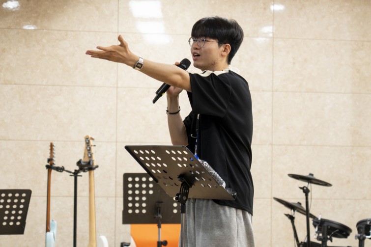 YTo1NDp7czo4OiJGaWxlTmFtZSI7czo0MDoiMWJiOGI5ZTctNzJkOS00OGJjLWE1OTAtYmY1YzI0YzFlZGVmLmpwZyI7czoxMjoiRmlsZURhdGVUaW1lIjtpOjE3NTM3NjYwODQ7czo4OiJGaWxlU2l6ZSI7aTo3NDA3NTQ7czo4OiJGaWxlVHlwZSI7aToyO3M6ODoiTWltZVR5cGUiO3M6MTA6ImltYWdlL2pwZWciO3M6MTM6IlNlY3Rpb25zRm91bmQiO3M6MzA6IkFOWV9UQUcsIElGRDAsIFRIVU1CTkFJTCwgRVhJRiI7czo4OiJDT01QVVRFRCI7YTo4OntzOjQ6Imh0bWwiO3M6MjY6IndpZHRoPSIxNTAwIiBoZWlnaHQ9IjEwMDAiIjtzOjY6IkhlaWdodCI7aToxMDAwO3M6NToiV2lkdGgiO2k6MTUwMDtzOjc6IklzQ29sb3IiO2k6MTtzOjE3OiJCeXRlT3JkZXJNb3Rvcm9sYSI7aTowO3M6MTU6IkFwZXJ0dXJlRk51bWJlciI7czo1OiJmLzQuMCI7czoxODoiVGh1bWJuYWlsLkZpbGVUeXBlIjtpOjI7czoxODoiVGh1bWJuYWlsLk1pbWVUeXBlIjtzOjEwOiJpbWFnZS9qcGVnIjt9czo0OiJNYWtlIjtzOjQ6IlNPTlkiO3M6NToiTW9kZWwiO3M6OToiSUxDRS02NTAwIjtzOjExOiJYUmVzb2x1dGlvbiI7czo1OiIyNDAvMSI7czoxMToiWVJlc29sdXRpb24iO3M6NToiMjQwLzEiO3M6MTQ6IlJlc29sdXRpb25Vbml0IjtpOjI7czo4OiJTb2Z0d2FyZSI7czo1MDoiQWRvYmUgUGhvdG9zaG9wIExpZ2h0cm9vbSBDbGFzc2ljIDE0LjQgKE1hY2ludG9zaCkiO3M6ODoiRGF0ZVRpbWUiO3M6MTk6IjIwMjU6MDc6MjkgMTQ6MTQ6MjUiO3M6MTY6IkV4aWZfSUZEX1BvaW50ZXIiO2k6MjE0O3M6OToiVEhVTUJOQUlMIjthOjY6e3M6MTE6IkNvbXByZXNzaW9uIjtpOjY7czoxMToiWFJlc29sdXRpb24iO3M6NDoiNzIvMSI7czoxMToiWVJlc29sdXRpb24iO3M6NDoiNzIvMSI7czoxNDoiUmVzb2x1dGlvblVuaXQiO2k6MjtzOjIxOiJKUEVHSW50ZXJjaGFuZ2VGb3JtYXQiO2k6OTc2O3M6Mjc6IkpQRUdJbnRlcmNoYW5nZUZvcm1hdExlbmd0aCI7aToxMjgwMjt9czoxMjoiRXhwb3N1cmVUaW1lIjtzOjQ6IjEvNjAiO3M6NzoiRk51bWJlciI7czozOiI0LzEiO3M6MTU6IkV4cG9zdXJlUHJvZ3JhbSI7aToxO3M6MTU6IklTT1NwZWVkUmF0aW5ncyI7aTo2NDA7czoxOToiVW5kZWZpbmVkVGFnOjB4ODgzMCI7aToyO3M6MTk6IlVuZGVmaW5lZFRhZzoweDg4MzIiO2k6NjQwO3M6MTE6IkV4aWZWZXJzaW9uIjtzOjQ6IjAyMzEiO3M6MTY6IkRhdGVUaW1lT3JpZ2luYWwiO3M6MTk6IjIwMjU6MDc6MjcgMTA6NDE6NDEiO3M6MTc6IkRhdGVUaW1lRGlnaXRpemVkIjtzOjE5OiIyMDI1OjA3OjI3IDEwOjQxOjQxIjtzOjE5OiJVbmRlZmluZWRUYWc6MHg5MDEwIjtzOjY6IiswOTowMCI7czoxOToiVW5kZWZpbmVkVGFnOjB4OTAxMSI7czo2OiIrMTA6MDAiO3M6MTk6IlVuZGVmaW5lZFRhZzoweDkwMTIiO3M6NjoiKzEwOjAwIjtzOjE3OiJTaHV0dGVyU3BlZWRWYWx1ZSI7czoxNToiNTkwNjg5MS8xMDAwMDAwIjtzOjEzOiJBcGVydHVyZVZhbHVlIjtzOjM6IjQvMSI7czoxNToiQnJpZ2h0bmVzc1ZhbHVlIjtzOjk6IjkzNTQvMjU2MCI7czoxNzoiRXhwb3N1cmVCaWFzVmFsdWUiO3M6NDoiMC8xMCI7czoxNjoiTWF4QXBlcnR1cmVWYWx1ZSI7czo4OiIxMDI0LzI1NiI7czoxMjoiTWV0ZXJpbmdNb2RlIjtpOjU7czoxMToiTGlnaHRTb3VyY2UiO2k6MDtzOjU6IkZsYXNoIjtpOjE2O3M6MTE6IkZvY2FsTGVuZ3RoIjtzOjc6IjEwMjAvMTAiO3M6MTA6IkNvbG9yU3BhY2UiO2k6NjU1MzU7czoyMToiRm9jYWxQbGFuZVhSZXNvbHV0aW9uIjtzOjE0OiI4MzY2Mjk3OS8zMjc2OCI7czoyMToiRm9jYWxQbGFuZVlSZXNvbHV0aW9uIjtzOjE0OiI4MzY2Mjk3OS8zMjc2OCI7czoyNDoiRm9jYWxQbGFuZVJlc29sdXRpb25Vbml0IjtpOjM7czoxMDoiRmlsZVNvdXJjZSI7czoxOiIDIjtzOjk6IlNjZW5lVHlwZSI7czoxOiIBIjtzOjE0OiJDdXN0b21SZW5kZXJlZCI7aTowO3M6MTI6IkV4cG9zdXJlTW9kZSI7aToxO3M6MTI6IldoaXRlQmFsYW5jZSI7aTowO3M6MTY6IkRpZ2l0YWxab29tUmF0aW8iO3M6NToiMTYvMTYiO3M6MjE6IkZvY2FsTGVuZ3RoSW4zNW1tRmlsbSI7aToxNTM7czoxNjoiU2NlbmVDYXB0dXJlVHlwZSI7aTowO3M6ODoiQ29udHJhc3QiO2k6MDtzOjEwOiJTYXR1cmF0aW9uIjtpOjA7czo5OiJTaGFycG5lc3MiO2k6MDtzOjE5OiJVbmRlZmluZWRUYWc6MHhBNDMyIjthOjQ6e2k6MDtzOjY6IjI0MC8xMCI7aToxO3M6NzoiMTA1MC8xMCI7aToyO3M6NToiNDAvMTAiO2k6MztzOjU6IjQwLzEwIjt9czoxOToiVW5kZWZpbmVkVGFnOjB4QTQzNCI7czoyMDoiRkUgMjQtMTA1bW0gRjQgRyBPU1MiO30=