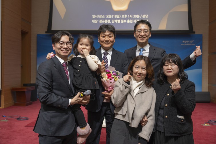 YTo1ODp7czo4OiJGaWxlTmFtZSI7czo0MDoiMjU1NWJjM2MtMDBlNC00OTA4LTgzODAtZGE0Y2FjN2MyMzUzLmpwZyI7czoxMjoiRmlsZURhdGVUaW1lIjtpOjE3Njg4ODY1ODk7czo4OiJGaWxlU2l6ZSI7aToxMjMyNDUyO3M6ODoiRmlsZVR5cGUiO2k6MjtzOjg6Ik1pbWVUeXBlIjtzOjEwOiJpbWFnZS9qcGVnIjtzOjEzOiJTZWN0aW9uc0ZvdW5kIjtzOjMwOiJBTllfVEFHLCBJRkQwLCBUSFVNQk5BSUwsIEVYSUYiO3M6ODoiQ09NUFVURUQiO2E6OTp7czo0OiJodG1sIjtzOjI2OiJ3aWR0aD0iMTc0OCIgaGVpZ2h0PSIxMTY1IiI7czo2OiJIZWlnaHQiO2k6MTE2NTtzOjU6IldpZHRoIjtpOjE3NDg7czo3OiJJc0NvbG9yIjtpOjE7czoxNzoiQnl0ZU9yZGVyTW90b3JvbGEiO2k6MDtzOjE1OiJBcGVydHVyZUZOdW1iZXIiO3M6NToiZi80LjAiO3M6OToiQ29weXJpZ2h0IjtzOjQ6IllBQkMiO3M6MTg6IlRodW1ibmFpbC5GaWxlVHlwZSI7aToyO3M6MTg6IlRodW1ibmFpbC5NaW1lVHlwZSI7czoxMDoiaW1hZ2UvanBlZyI7fXM6NDoiTWFrZSI7czo0OiJTT05ZIjtzOjU6Ik1vZGVsIjtzOjg6IklMQ0UtN000IjtzOjExOiJYUmVzb2x1dGlvbiI7czo1OiIyNDAvMSI7czoxMToiWVJlc29sdXRpb24iO3M6NToiMjQwLzEiO3M6MTQ6IlJlc29sdXRpb25Vbml0IjtpOjI7czo4OiJTb2Z0d2FyZSI7czo1MjoiQWRvYmUgUGhvdG9zaG9wIExpZ2h0cm9vbSBDbGFzc2ljIDE0LjEuMSAoTWFjaW50b3NoKSI7czo4OiJEYXRlVGltZSI7czoxOToiMjAyNjowMToxOSAyMToyOToxNyI7czo2OiJBcnRpc3QiO3M6NzoiWUFCQ19TRyI7czo5OiJDb3B5cmlnaHQiO3M6NDoiWUFCQyI7czoxNjoiRXhpZl9JRkRfUG9pbnRlciI7aToyNTQ7czo5OiJUSFVNQk5BSUwiO2E6Njp7czoxMToiQ29tcHJlc3Npb24iO2k6NjtzOjExOiJYUmVzb2x1dGlvbiI7czo0OiI3Mi8xIjtzOjExOiJZUmVzb2x1dGlvbiI7czo0OiI3Mi8xIjtzOjE0OiJSZXNvbHV0aW9uVW5pdCI7aToyO3M6MjE6IkpQRUdJbnRlcmNoYW5nZUZvcm1hdCI7aToxMDQwO3M6Mjc6IkpQRUdJbnRlcmNoYW5nZUZvcm1hdExlbmd0aCI7aToxNDY3MTt9czoxMjoiRXhwb3N1cmVUaW1lIjtzOjU6IjEvMTAwIjtzOjc6IkZOdW1iZXIiO3M6MzoiNC8xIjtzOjE1OiJFeHBvc3VyZVByb2dyYW0iO2k6MTtzOjE1OiJJU09TcGVlZFJhdGluZ3MiO2k6MTI1O3M6MTk6IlVuZGVmaW5lZFRhZzoweDg4MzAiO2k6MjtzOjE5OiJVbmRlZmluZWRUYWc6MHg4ODMyIjtpOjEyNTtzOjExOiJFeGlmVmVyc2lvbiI7czo0OiIwMjMyIjtzOjE2OiJEYXRlVGltZU9yaWdpbmFsIjtzOjE5OiIyMDI2OjAxOjE4IDE1OjEwOjQzIjtzOjE3OiJEYXRlVGltZURpZ2l0aXplZCI7czoxOToiMjAyNjowMToxOCAxNToxMDo0MyI7czoxOToiVW5kZWZpbmVkVGFnOjB4OTAxMCI7czo2OiIrMDk6MDAiO3M6MTk6IlVuZGVmaW5lZFRhZzoweDkwMTEiO3M6NjoiKzA5OjAwIjtzOjE5OiJVbmRlZmluZWRUYWc6MHg5MDEyIjtzOjY6IiswOTowMCI7czoxNzoiU2h1dHRlclNwZWVkVmFsdWUiO3M6MTU6IjY2NDM4NTYvMTAwMDAwMCI7czoxMzoiQXBlcnR1cmVWYWx1ZSI7czozOiI0LzEiO3M6MTU6IkJyaWdodG5lc3NWYWx1ZSI7czo5OiI3MjI0LzI1NjAiO3M6MTc6IkV4cG9zdXJlQmlhc1ZhbHVlIjtzOjQ6IjAvMTAiO3M6MTY6Ik1heEFwZXJ0dXJlVmFsdWUiO3M6NzoiNzYwLzI1NiI7czoxMjoiTWV0ZXJpbmdNb2RlIjtpOjU7czoxMToiTGlnaHRTb3VyY2UiO2k6MjU1O3M6NToiRmxhc2giO2k6MTM7czoxMToiRm9jYWxMZW5ndGgiO3M6NjoiMzYwLzEwIjtzOjE4OiJTdWJTZWNUaW1lT3JpZ2luYWwiO3M6MzoiNTE1IjtzOjE5OiJTdWJTZWNUaW1lRGlnaXRpemVkIjtzOjM6IjUxNSI7czoxMDoiQ29sb3JTcGFjZSI7aTo2NTUzNTtzOjIxOiJGb2NhbFBsYW5lWFJlc29sdXRpb24iO3M6MTQ6IjY0NDQ5MzM5LzMyNzY4IjtzOjIxOiJGb2NhbFBsYW5lWVJlc29sdXRpb24iO3M6MTQ6IjY0NDQ5MzM5LzMyNzY4IjtzOjI0OiJGb2NhbFBsYW5lUmVzb2x1dGlvblVuaXQiO2k6MztzOjEwOiJGaWxlU291cmNlIjtzOjE6IgMiO3M6OToiU2NlbmVUeXBlIjtzOjE6IgEiO3M6MTQ6IkN1c3RvbVJlbmRlcmVkIjtpOjA7czoxMjoiRXhwb3N1cmVNb2RlIjtpOjE7czoxMjoiV2hpdGVCYWxhbmNlIjtpOjE7czoxNjoiRGlnaXRhbFpvb21SYXRpbyI7czo1OiIxNi8xNiI7czoyMToiRm9jYWxMZW5ndGhJbjM1bW1GaWxtIjtpOjM2O3M6MTY6IlNjZW5lQ2FwdHVyZVR5cGUiO2k6MDtzOjg6IkNvbnRyYXN0IjtpOjE7czoxMDoiU2F0dXJhdGlvbiI7aToxO3M6OToiU2hhcnBuZXNzIjtpOjA7czoxOToiVW5kZWZpbmVkVGFnOjB4QTQzMiI7YTo0OntpOjA7czo2OiIyNDAvMTAiO2k6MTtzOjY6IjcwMC8xMCI7aToyO3M6NToiMjgvMTAiO2k6MztzOjU6IjI4LzEwIjt9czoxOToiVW5kZWZpbmVkVGFnOjB4QTQzNCI7czoyMToiRkUgMjQtNzBtbSBGMi44IEdNIElJIjt9