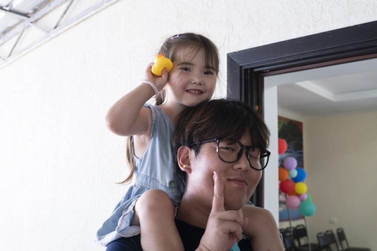 YTo1NDp7czo4OiJGaWxlTmFtZSI7czo0MDoiMjcwZmU0MTktNjA0Ni00MjU3LTlkZmYtZDkxOGM2ZDg0YWQyLmpwZyI7czoxMjoiRmlsZURhdGVUaW1lIjtpOjE3NTUzMjg4NzM7czo4OiJGaWxlU2l6ZSI7aTo2NjE1MjM7czo4OiJGaWxlVHlwZSI7aToyO3M6ODoiTWltZVR5cGUiO3M6MTA6ImltYWdlL2pwZWciO3M6MTM6IlNlY3Rpb25zRm91bmQiO3M6MzA6IkFOWV9UQUcsIElGRDAsIFRIVU1CTkFJTCwgRVhJRiI7czo4OiJDT01QVVRFRCI7YTo4OntzOjQ6Imh0bWwiO3M6MjY6IndpZHRoPSIxNTAwIiBoZWlnaHQ9IjEwMDAiIjtzOjY6IkhlaWdodCI7aToxMDAwO3M6NToiV2lkdGgiO2k6MTUwMDtzOjc6IklzQ29sb3IiO2k6MTtzOjE3OiJCeXRlT3JkZXJNb3Rvcm9sYSI7aTowO3M6MTU6IkFwZXJ0dXJlRk51bWJlciI7czo1OiJmLzQuNSI7czoxODoiVGh1bWJuYWlsLkZpbGVUeXBlIjtpOjI7czoxODoiVGh1bWJuYWlsLk1pbWVUeXBlIjtzOjEwOiJpbWFnZS9qcGVnIjt9czo0OiJNYWtlIjtzOjQ6IlNPTlkiO3M6NToiTW9kZWwiO3M6OToiSUxDRS02NTAwIjtzOjExOiJYUmVzb2x1dGlvbiI7czo1OiIyNDAvMSI7czoxMToiWVJlc29sdXRpb24iO3M6NToiMjQwLzEiO3M6MTQ6IlJlc29sdXRpb25Vbml0IjtpOjI7czo4OiJTb2Z0d2FyZSI7czo1MDoiQWRvYmUgUGhvdG9zaG9wIExpZ2h0cm9vbSBDbGFzc2ljIDE0LjQgKE1hY2ludG9zaCkiO3M6ODoiRGF0ZVRpbWUiO3M6MTk6IjIwMjU6MDg6MTMgMTU6MjM6NTMiO3M6MTY6IkV4aWZfSUZEX1BvaW50ZXIiO2k6MjE0O3M6OToiVEhVTUJOQUlMIjthOjY6e3M6MTE6IkNvbXByZXNzaW9uIjtpOjY7czoxMToiWFJlc29sdXRpb24iO3M6NDoiNzIvMSI7czoxMToiWVJlc29sdXRpb24iO3M6NDoiNzIvMSI7czoxNDoiUmVzb2x1dGlvblVuaXQiO2k6MjtzOjIxOiJKUEVHSW50ZXJjaGFuZ2VGb3JtYXQiO2k6OTc2O3M6Mjc6IkpQRUdJbnRlcmNoYW5nZUZvcm1hdExlbmd0aCI7aToxMDgzMTt9czoxMjoiRXhwb3N1cmVUaW1lIjtzOjQ6IjEvNjAiO3M6NzoiRk51bWJlciI7czo1OiI0NS8xMCI7czoxNToiRXhwb3N1cmVQcm9ncmFtIjtpOjE7czoxNToiSVNPU3BlZWRSYXRpbmdzIjtpOjgwMDtzOjE5OiJVbmRlZmluZWRUYWc6MHg4ODMwIjtpOjI7czoxOToiVW5kZWZpbmVkVGFnOjB4ODgzMiI7aTo4MDA7czoxMToiRXhpZlZlcnNpb24iO3M6NDoiMDIzMSI7czoxNjoiRGF0ZVRpbWVPcmlnaW5hbCI7czoxOToiMjAyNTowODowNCAxNjoxMjozOSI7czoxNzoiRGF0ZVRpbWVEaWdpdGl6ZWQiO3M6MTk6IjIwMjU6MDg6MDQgMTY6MTI6MzkiO3M6MTk6IlVuZGVmaW5lZFRhZzoweDkwMTAiO3M6NjoiKzA5OjAwIjtzOjE5OiJVbmRlZmluZWRUYWc6MHg5MDExIjtzOjY6IisxMDowMCI7czoxOToiVW5kZWZpbmVkVGFnOjB4OTAxMiI7czo2OiIrMTA6MDAiO3M6MTc6IlNodXR0ZXJTcGVlZFZhbHVlIjtzOjE1OiI1OTA2ODkxLzEwMDAwMDAiO3M6MTM6IkFwZXJ0dXJlVmFsdWUiO3M6MTM6IjQzMzk4NS8xMDAwMDAiO3M6MTU6IkJyaWdodG5lc3NWYWx1ZSI7czo5OiI5MDg0LzI1NjAiO3M6MTc6IkV4cG9zdXJlQmlhc1ZhbHVlIjtzOjQ6IjAvMTAiO3M6MTY6Ik1heEFwZXJ0dXJlVmFsdWUiO3M6ODoiMTAyNC8yNTYiO3M6MTI6Ik1ldGVyaW5nTW9kZSI7aTo1O3M6MTE6IkxpZ2h0U291cmNlIjtpOjA7czo1OiJGbGFzaCI7aToxNjtzOjExOiJGb2NhbExlbmd0aCI7czo2OiIyNDAvMTAiO3M6MTA6IkNvbG9yU3BhY2UiO2k6NjU1MzU7czoyMToiRm9jYWxQbGFuZVhSZXNvbHV0aW9uIjtzOjE0OiI4MzY2Mjk3OS8zMjc2OCI7czoyMToiRm9jYWxQbGFuZVlSZXNvbHV0aW9uIjtzOjE0OiI4MzY2Mjk3OS8zMjc2OCI7czoyNDoiRm9jYWxQbGFuZVJlc29sdXRpb25Vbml0IjtpOjM7czoxMDoiRmlsZVNvdXJjZSI7czoxOiIDIjtzOjk6IlNjZW5lVHlwZSI7czoxOiIBIjtzOjE0OiJDdXN0b21SZW5kZXJlZCI7aTowO3M6MTI6IkV4cG9zdXJlTW9kZSI7aToxO3M6MTI6IldoaXRlQmFsYW5jZSI7aTowO3M6MTY6IkRpZ2l0YWxab29tUmF0aW8iO3M6NToiMTYvMTYiO3M6MjE6IkZvY2FsTGVuZ3RoSW4zNW1tRmlsbSI7aTozNjtzOjE2OiJTY2VuZUNhcHR1cmVUeXBlIjtpOjA7czo4OiJDb250cmFzdCI7aTowO3M6MTA6IlNhdHVyYXRpb24iO2k6MDtzOjk6IlNoYXJwbmVzcyI7aTowO3M6MTk6IlVuZGVmaW5lZFRhZzoweEE0MzIiO2E6NDp7aTowO3M6NjoiMjQwLzEwIjtpOjE7czo3OiIxMDUwLzEwIjtpOjI7czo1OiI0MC8xMCI7aTozO3M6NToiNDAvMTAiO31zOjE5OiJVbmRlZmluZWRUYWc6MHhBNDM0IjtzOjIwOiJGRSAyNC0xMDVtbSBGNCBHIE9TUyI7fQ==