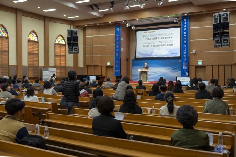 YTo1ODp7czo4OiJGaWxlTmFtZSI7czo0MDoiMmJiZjk5ZTItYTYyOC00NzczLWI3YjUtZjMzZTJmNGM1N2QzLmpwZyI7czoxMjoiRmlsZURhdGVUaW1lIjtpOjE3NjM0NTE1ODU7czo4OiJGaWxlU2l6ZSI7aToxNDEwNjQ2O3M6ODoiRmlsZVR5cGUiO2k6MjtzOjg6Ik1pbWVUeXBlIjtzOjEwOiJpbWFnZS9qcGVnIjtzOjEzOiJTZWN0aW9uc0ZvdW5kIjtzOjMwOiJBTllfVEFHLCBJRkQwLCBUSFVNQk5BSUwsIEVYSUYiO3M6ODoiQ09NUFVURUQiO2E6OTp7czo0OiJodG1sIjtzOjI2OiJ3aWR0aD0iMTc1MiIgaGVpZ2h0PSIxMTY4IiI7czo2OiJIZWlnaHQiO2k6MTE2ODtzOjU6IldpZHRoIjtpOjE3NTI7czo3OiJJc0NvbG9yIjtpOjE7czoxNzoiQnl0ZU9yZGVyTW90b3JvbGEiO2k6MDtzOjE1OiJBcGVydHVyZUZOdW1iZXIiO3M6NToiZi8yLjgiO3M6OToiQ29weXJpZ2h0IjtzOjQ6IllBQkMiO3M6MTg6IlRodW1ibmFpbC5GaWxlVHlwZSI7aToyO3M6MTg6IlRodW1ibmFpbC5NaW1lVHlwZSI7czoxMDoiaW1hZ2UvanBlZyI7fXM6NDoiTWFrZSI7czo0OiJTT05ZIjtzOjU6Ik1vZGVsIjtzOjg6IklMQ0UtN000IjtzOjExOiJYUmVzb2x1dGlvbiI7czo1OiIyNDAvMSI7czoxMToiWVJlc29sdXRpb24iO3M6NToiMjQwLzEiO3M6MTQ6IlJlc29sdXRpb25Vbml0IjtpOjI7czo4OiJTb2Z0d2FyZSI7czo1MjoiQWRvYmUgUGhvdG9zaG9wIExpZ2h0cm9vbSBDbGFzc2ljIDE1LjAuMSAoTWFjaW50b3NoKSI7czo4OiJEYXRlVGltZSI7czoxOToiMjAyNToxMToxOCAxNjozNzo0MCI7czo2OiJBcnRpc3QiO3M6NzoiWUFCQ19TRyI7czo5OiJDb3B5cmlnaHQiO3M6NDoiWUFCQyI7czoxNjoiRXhpZl9JRkRfUG9pbnRlciI7aToyNTQ7czo5OiJUSFVNQk5BSUwiO2E6Njp7czoxMToiQ29tcHJlc3Npb24iO2k6NjtzOjExOiJYUmVzb2x1dGlvbiI7czo0OiI3Mi8xIjtzOjExOiJZUmVzb2x1dGlvbiI7czo0OiI3Mi8xIjtzOjE0OiJSZXNvbHV0aW9uVW5pdCI7aToyO3M6MjE6IkpQRUdJbnRlcmNoYW5nZUZvcm1hdCI7aToxMDQwO3M6Mjc6IkpQRUdJbnRlcmNoYW5nZUZvcm1hdExlbmd0aCI7aToxOTMyMzt9czoxMjoiRXhwb3N1cmVUaW1lIjtzOjU6IjEvMTYwIjtzOjc6IkZOdW1iZXIiO3M6NToiMjgvMTAiO3M6MTU6IkV4cG9zdXJlUHJvZ3JhbSI7aTo0O3M6MTU6IklTT1NwZWVkUmF0aW5ncyI7aTo0MDA7czoxOToiVW5kZWZpbmVkVGFnOjB4ODgzMCI7aToyO3M6MTk6IlVuZGVmaW5lZFRhZzoweDg4MzIiO2k6NDAwO3M6MTE6IkV4aWZWZXJzaW9uIjtzOjQ6IjAyMzIiO3M6MTY6IkRhdGVUaW1lT3JpZ2luYWwiO3M6MTk6IjIwMjU6MTE6MTMgMTA6MzE6MjciO3M6MTc6IkRhdGVUaW1lRGlnaXRpemVkIjtzOjE5OiIyMDI1OjExOjEzIDEwOjMxOjI3IjtzOjE5OiJVbmRlZmluZWRUYWc6MHg5MDEwIjtzOjY6IiswOTowMCI7czoxOToiVW5kZWZpbmVkVGFnOjB4OTAxMSI7czo2OiIrMDk6MDAiO3M6MTk6IlVuZGVmaW5lZFRhZzoweDkwMTIiO3M6NjoiKzA5OjAwIjtzOjE3OiJTaHV0dGVyU3BlZWRWYWx1ZSI7czoxNToiNzMyMTkyOC8xMDAwMDAwIjtzOjEzOiJBcGVydHVyZVZhbHVlIjtzOjE1OiIyOTcwODU0LzEwMDAwMDAiO3M6MTU6IkJyaWdodG5lc3NWYWx1ZSI7czo5OiI2MTg0LzI1NjAiO3M6MTc6IkV4cG9zdXJlQmlhc1ZhbHVlIjtzOjU6IjEwLzEwIjtzOjE2OiJNYXhBcGVydHVyZVZhbHVlIjtzOjc6Ijc2MC8yNTYiO3M6MTI6Ik1ldGVyaW5nTW9kZSI7aTo1O3M6MTE6IkxpZ2h0U291cmNlIjtpOjA7czo1OiJGbGFzaCI7aToxNjtzOjExOiJGb2NhbExlbmd0aCI7czo2OiIzNjAvMTAiO3M6MTg6IlN1YlNlY1RpbWVPcmlnaW5hbCI7czozOiIyMzgiO3M6MTk6IlN1YlNlY1RpbWVEaWdpdGl6ZWQiO3M6MzoiMjM4IjtzOjEwOiJDb2xvclNwYWNlIjtpOjY1NTM1O3M6MjE6IkZvY2FsUGxhbmVYUmVzb2x1dGlvbiI7czoxNDoiNjQ0NDkzMzkvMzI3NjgiO3M6MjE6IkZvY2FsUGxhbmVZUmVzb2x1dGlvbiI7czoxNDoiNjQ0NDkzMzkvMzI3NjgiO3M6MjQ6IkZvY2FsUGxhbmVSZXNvbHV0aW9uVW5pdCI7aTozO3M6MTA6IkZpbGVTb3VyY2UiO3M6MToiAyI7czo5OiJTY2VuZVR5cGUiO3M6MToiASI7czoxNDoiQ3VzdG9tUmVuZGVyZWQiO2k6MDtzOjEyOiJFeHBvc3VyZU1vZGUiO2k6MDtzOjEyOiJXaGl0ZUJhbGFuY2UiO2k6MTtzOjE2OiJEaWdpdGFsWm9vbVJhdGlvIjtzOjU6IjE2LzE2IjtzOjIxOiJGb2NhbExlbmd0aEluMzVtbUZpbG0iO2k6MzY7czoxNjoiU2NlbmVDYXB0dXJlVHlwZSI7aTowO3M6ODoiQ29udHJhc3QiO2k6MDtzOjEwOiJTYXR1cmF0aW9uIjtpOjA7czo5OiJTaGFycG5lc3MiO2k6MDtzOjE5OiJVbmRlZmluZWRUYWc6MHhBNDMyIjthOjQ6e2k6MDtzOjY6IjI0MC8xMCI7aToxO3M6NjoiNzAwLzEwIjtpOjI7czo1OiIyOC8xMCI7aTozO3M6NToiMjgvMTAiO31zOjE5OiJVbmRlZmluZWRUYWc6MHhBNDM0IjtzOjIxOiJGRSAyNC03MG1tIEYyLjggR00gSUkiO30=