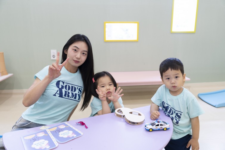 YTo1ODp7czo4OiJGaWxlTmFtZSI7czo0MDoiMmM3ZTQ1YzItNTkzMi00OTE0LTg4NTQtYTI1Yjc4YzFkZDJlLmpwZyI7czoxMjoiRmlsZURhdGVUaW1lIjtpOjE3NTMxNDY1NzI7czo4OiJGaWxlU2l6ZSI7aTo4MDYwNzE7czo4OiJGaWxlVHlwZSI7aToyO3M6ODoiTWltZVR5cGUiO3M6MTA6ImltYWdlL2pwZWciO3M6MTM6IlNlY3Rpb25zRm91bmQiO3M6MzA6IkFOWV9UQUcsIElGRDAsIFRIVU1CTkFJTCwgRVhJRiI7czo4OiJDT01QVVRFRCI7YTo5OntzOjQ6Imh0bWwiO3M6MjY6IndpZHRoPSIxNzUyIiBoZWlnaHQ9IjExNjgiIjtzOjY6IkhlaWdodCI7aToxMTY4O3M6NToiV2lkdGgiO2k6MTc1MjtzOjc6IklzQ29sb3IiO2k6MTtzOjE3OiJCeXRlT3JkZXJNb3Rvcm9sYSI7aTowO3M6MTU6IkFwZXJ0dXJlRk51bWJlciI7czo1OiJmLzIuOCI7czo5OiJDb3B5cmlnaHQiO3M6NDoiWUFCQyI7czoxODoiVGh1bWJuYWlsLkZpbGVUeXBlIjtpOjI7czoxODoiVGh1bWJuYWlsLk1pbWVUeXBlIjtzOjEwOiJpbWFnZS9qcGVnIjt9czo0OiJNYWtlIjtzOjQ6IlNPTlkiO3M6NToiTW9kZWwiO3M6ODoiSUxDRS03TTQiO3M6MTE6IlhSZXNvbHV0aW9uIjtzOjU6IjI0MC8xIjtzOjExOiJZUmVzb2x1dGlvbiI7czo1OiIyNDAvMSI7czoxNDoiUmVzb2x1dGlvblVuaXQiO2k6MjtzOjg6IlNvZnR3YXJlIjtzOjUwOiJBZG9iZSBQaG90b3Nob3AgTGlnaHRyb29tIENsYXNzaWMgMTQuNCAoTWFjaW50b3NoKSI7czo4OiJEYXRlVGltZSI7czoxOToiMjAyNTowNzoyMiAwOTo1ODo1NCI7czo2OiJBcnRpc3QiO3M6NzoiWUFCQ19TRyI7czo5OiJDb3B5cmlnaHQiO3M6NDoiWUFCQyI7czoxNjoiRXhpZl9JRkRfUG9pbnRlciI7aToyNTI7czo5OiJUSFVNQk5BSUwiO2E6Njp7czoxMToiQ29tcHJlc3Npb24iO2k6NjtzOjExOiJYUmVzb2x1dGlvbiI7czo0OiI3Mi8xIjtzOjExOiJZUmVzb2x1dGlvbiI7czo0OiI3Mi8xIjtzOjE0OiJSZXNvbHV0aW9uVW5pdCI7aToyO3M6MjE6IkpQRUdJbnRlcmNoYW5nZUZvcm1hdCI7aToxMDM4O3M6Mjc6IkpQRUdJbnRlcmNoYW5nZUZvcm1hdExlbmd0aCI7aToxMTM5OTt9czoxMjoiRXhwb3N1cmVUaW1lIjtzOjQ6IjEvNjAiO3M6NzoiRk51bWJlciI7czo1OiIyOC8xMCI7czoxNToiRXhwb3N1cmVQcm9ncmFtIjtpOjE7czoxNToiSVNPU3BlZWRSYXRpbmdzIjtpOjE2MDtzOjE5OiJVbmRlZmluZWRUYWc6MHg4ODMwIjtpOjI7czoxOToiVW5kZWZpbmVkVGFnOjB4ODgzMiI7aToxNjA7czoxMToiRXhpZlZlcnNpb24iO3M6NDoiMDIzMiI7czoxNjoiRGF0ZVRpbWVPcmlnaW5hbCI7czoxOToiMjAyNTowNzoyMCAxMjoxMTo0OCI7czoxNzoiRGF0ZVRpbWVEaWdpdGl6ZWQiO3M6MTk6IjIwMjU6MDc6MjAgMTI6MTE6NDgiO3M6MTk6IlVuZGVmaW5lZFRhZzoweDkwMTAiO3M6NjoiKzA5OjAwIjtzOjE5OiJVbmRlZmluZWRUYWc6MHg5MDExIjtzOjY6IiswOTowMCI7czoxOToiVW5kZWZpbmVkVGFnOjB4OTAxMiI7czo2OiIrMDk6MDAiO3M6MTc6IlNodXR0ZXJTcGVlZFZhbHVlIjtzOjE1OiI1OTA2ODkxLzEwMDAwMDAiO3M6MTM6IkFwZXJ0dXJlVmFsdWUiO3M6MTU6IjI5NzA4NTQvMTAwMDAwMCI7czoxNToiQnJpZ2h0bmVzc1ZhbHVlIjtzOjEwOiIxMDcxNC8yNTYwIjtzOjE3OiJFeHBvc3VyZUJpYXNWYWx1ZSI7czo0OiIwLzEwIjtzOjE2OiJNYXhBcGVydHVyZVZhbHVlIjtzOjc6Ijc2MC8yNTYiO3M6MTI6Ik1ldGVyaW5nTW9kZSI7aTo1O3M6MTE6IkxpZ2h0U291cmNlIjtpOjA7czo1OiJGbGFzaCI7aToxMztzOjExOiJGb2NhbExlbmd0aCI7czo2OiIzMDAvMTAiO3M6MTg6IlN1YlNlY1RpbWVPcmlnaW5hbCI7czozOiIwNTIiO3M6MTk6IlN1YlNlY1RpbWVEaWdpdGl6ZWQiO3M6MzoiMDUyIjtzOjEwOiJDb2xvclNwYWNlIjtpOjY1NTM1O3M6MjE6IkZvY2FsUGxhbmVYUmVzb2x1dGlvbiI7czoxNDoiNjQ0NDkzMzkvMzI3NjgiO3M6MjE6IkZvY2FsUGxhbmVZUmVzb2x1dGlvbiI7czoxNDoiNjQ0NDkzMzkvMzI3NjgiO3M6MjQ6IkZvY2FsUGxhbmVSZXNvbHV0aW9uVW5pdCI7aTozO3M6MTA6IkZpbGVTb3VyY2UiO3M6MToiAyI7czo5OiJTY2VuZVR5cGUiO3M6MToiASI7czoxNDoiQ3VzdG9tUmVuZGVyZWQiO2k6MDtzOjEyOiJFeHBvc3VyZU1vZGUiO2k6MTtzOjEyOiJXaGl0ZUJhbGFuY2UiO2k6MTtzOjE2OiJEaWdpdGFsWm9vbVJhdGlvIjtzOjU6IjE2LzE2IjtzOjIxOiJGb2NhbExlbmd0aEluMzVtbUZpbG0iO2k6MzA7czoxNjoiU2NlbmVDYXB0dXJlVHlwZSI7aTowO3M6ODoiQ29udHJhc3QiO2k6MDtzOjEwOiJTYXR1cmF0aW9uIjtpOjA7czo5OiJTaGFycG5lc3MiO2k6MDtzOjE5OiJVbmRlZmluZWRUYWc6MHhBNDMyIjthOjQ6e2k6MDtzOjY6IjI0MC8xMCI7aToxO3M6NjoiNzAwLzEwIjtpOjI7czo1OiIyOC8xMCI7aTozO3M6NToiMjgvMTAiO31zOjE5OiJVbmRlZmluZWRUYWc6MHhBNDM0IjtzOjIxOiJGRSAyNC03MG1tIEYyLjggR00gSUkiO30=