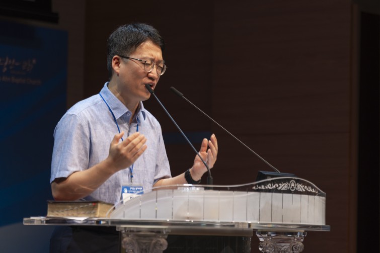 YTo1ODp7czo4OiJGaWxlTmFtZSI7czo0MDoiMmQ3YTYzMzItMjMxOC00ZGVhLWI2MjItOWFkZTEzY2U4YzMyLmpwZyI7czoxMjoiRmlsZURhdGVUaW1lIjtpOjE3NTY1NDkyMzI7czo4OiJGaWxlU2l6ZSI7aTo4MzM1NTg7czo4OiJGaWxlVHlwZSI7aToyO3M6ODoiTWltZVR5cGUiO3M6MTA6ImltYWdlL2pwZWciO3M6MTM6IlNlY3Rpb25zRm91bmQiO3M6MzA6IkFOWV9UQUcsIElGRDAsIFRIVU1CTkFJTCwgRVhJRiI7czo4OiJDT01QVVRFRCI7YTo5OntzOjQ6Imh0bWwiO3M6MjY6IndpZHRoPSIxNzMzIiBoZWlnaHQ9IjExNTUiIjtzOjY6IkhlaWdodCI7aToxMTU1O3M6NToiV2lkdGgiO2k6MTczMztzOjc6IklzQ29sb3IiO2k6MTtzOjE3OiJCeXRlT3JkZXJNb3Rvcm9sYSI7aTowO3M6MTU6IkFwZXJ0dXJlRk51bWJlciI7czo1OiJmLzQuMCI7czo5OiJDb3B5cmlnaHQiO3M6NDoiWUFCQyI7czoxODoiVGh1bWJuYWlsLkZpbGVUeXBlIjtpOjI7czoxODoiVGh1bWJuYWlsLk1pbWVUeXBlIjtzOjEwOiJpbWFnZS9qcGVnIjt9czo0OiJNYWtlIjtzOjQ6IlNPTlkiO3M6NToiTW9kZWwiO3M6ODoiSUxDRS03TTQiO3M6MTE6IlhSZXNvbHV0aW9uIjtzOjU6IjI0MC8xIjtzOjExOiJZUmVzb2x1dGlvbiI7czo1OiIyNDAvMSI7czoxNDoiUmVzb2x1dGlvblVuaXQiO2k6MjtzOjg6IlNvZnR3YXJlIjtzOjUyOiJBZG9iZSBQaG90b3Nob3AgTGlnaHRyb29tIENsYXNzaWMgMTQuNS4xIChNYWNpbnRvc2gpIjtzOjg6IkRhdGVUaW1lIjtzOjE5OiIyMDI1OjA4OjMwIDE5OjE2OjAwIjtzOjY6IkFydGlzdCI7czo3OiJZQUJDX1NHIjtzOjk6IkNvcHlyaWdodCI7czo0OiJZQUJDIjtzOjE2OiJFeGlmX0lGRF9Qb2ludGVyIjtpOjI1NDtzOjk6IlRIVU1CTkFJTCI7YTo2OntzOjExOiJDb21wcmVzc2lvbiI7aTo2O3M6MTE6IlhSZXNvbHV0aW9uIjtzOjQ6IjcyLzEiO3M6MTE6IllSZXNvbHV0aW9uIjtzOjQ6IjcyLzEiO3M6MTQ6IlJlc29sdXRpb25Vbml0IjtpOjI7czoyMToiSlBFR0ludGVyY2hhbmdlRm9ybWF0IjtpOjEwNDA7czoyNzoiSlBFR0ludGVyY2hhbmdlRm9ybWF0TGVuZ3RoIjtpOjk3MDU7fXM6MTI6IkV4cG9zdXJlVGltZSI7czo0OiIxLzYwIjtzOjc6IkZOdW1iZXIiO3M6MzoiNC8xIjtzOjE1OiJFeHBvc3VyZVByb2dyYW0iO2k6MTtzOjE1OiJJU09TcGVlZFJhdGluZ3MiO2k6NDAwO3M6MTk6IlVuZGVmaW5lZFRhZzoweDg4MzAiO2k6MjtzOjE5OiJVbmRlZmluZWRUYWc6MHg4ODMyIjtpOjQwMDtzOjExOiJFeGlmVmVyc2lvbiI7czo0OiIwMjMyIjtzOjE2OiJEYXRlVGltZU9yaWdpbmFsIjtzOjE5OiIyMDI1OjA4OjMwIDE1OjAyOjQ0IjtzOjE3OiJEYXRlVGltZURpZ2l0aXplZCI7czoxOToiMjAyNTowODozMCAxNTowMjo0NCI7czoxOToiVW5kZWZpbmVkVGFnOjB4OTAxMCI7czo2OiIrMDk6MDAiO3M6MTk6IlVuZGVmaW5lZFRhZzoweDkwMTEiO3M6NjoiKzA5OjAwIjtzOjE5OiJVbmRlZmluZWRUYWc6MHg5MDEyIjtzOjY6IiswOTowMCI7czoxNzoiU2h1dHRlclNwZWVkVmFsdWUiO3M6MTU6IjU5MDY4OTEvMTAwMDAwMCI7czoxMzoiQXBlcnR1cmVWYWx1ZSI7czozOiI0LzEiO3M6MTU6IkJyaWdodG5lc3NWYWx1ZSI7czo5OiIxNzU0LzI1NjAiO3M6MTc6IkV4cG9zdXJlQmlhc1ZhbHVlIjtzOjQ6IjAvMTAiO3M6MTY6Ik1heEFwZXJ0dXJlVmFsdWUiO3M6ODoiMTAyNC8yNTYiO3M6MTI6Ik1ldGVyaW5nTW9kZSI7aTo1O3M6MTE6IkxpZ2h0U291cmNlIjtpOjA7czo1OiJGbGFzaCI7aToxNjtzOjExOiJGb2NhbExlbmd0aCI7czo3OiIxNTAwLzEwIjtzOjE4OiJTdWJTZWNUaW1lT3JpZ2luYWwiO3M6MzoiNjY1IjtzOjE5OiJTdWJTZWNUaW1lRGlnaXRpemVkIjtzOjM6IjY2NSI7czoxMDoiQ29sb3JTcGFjZSI7aTo2NTUzNTtzOjIxOiJGb2NhbFBsYW5lWFJlc29sdXRpb24iO3M6MTQ6IjY0NDQ5MzM5LzMyNzY4IjtzOjIxOiJGb2NhbFBsYW5lWVJlc29sdXRpb24iO3M6MTQ6IjY0NDQ5MzM5LzMyNzY4IjtzOjI0OiJGb2NhbFBsYW5lUmVzb2x1dGlvblVuaXQiO2k6MztzOjEwOiJGaWxlU291cmNlIjtzOjE6IgMiO3M6OToiU2NlbmVUeXBlIjtzOjE6IgEiO3M6MTQ6IkN1c3RvbVJlbmRlcmVkIjtpOjA7czoxMjoiRXhwb3N1cmVNb2RlIjtpOjE7czoxMjoiV2hpdGVCYWxhbmNlIjtpOjE7czoxNjoiRGlnaXRhbFpvb21SYXRpbyI7czo1OiIxNi8xNiI7czoyMToiRm9jYWxMZW5ndGhJbjM1bW1GaWxtIjtpOjE1MDtzOjE2OiJTY2VuZUNhcHR1cmVUeXBlIjtpOjA7czo4OiJDb250cmFzdCI7aTowO3M6MTA6IlNhdHVyYXRpb24iO2k6MDtzOjk6IlNoYXJwbmVzcyI7aTowO3M6MTk6IlVuZGVmaW5lZFRhZzoweEE0MzIiO2E6NDp7aTowO3M6NjoiNzAwLzEwIjtpOjE7czo3OiIyMDAwLzEwIjtpOjI7czo1OiI0MC8xMCI7aTozO3M6NToiNDAvMTAiO31zOjE5OiJVbmRlZmluZWRUYWc6MHhBNDM0IjtzOjIwOiJGRSA3MC0yMDBtbSBGNCBHIE9TUyI7fQ==