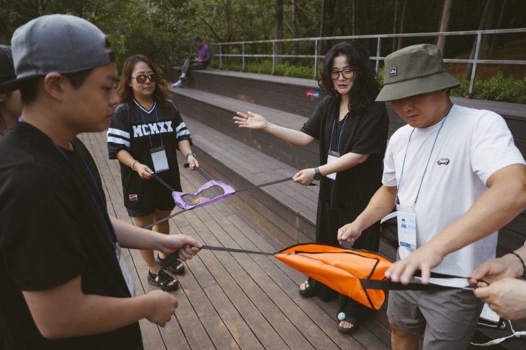 YTo1ODp7czo4OiJGaWxlTmFtZSI7czo0MDoiMzAwNTA4YWMtOTZlMi00NzBkLWEyNTYtOGY0M2EzZWJmNTc5LmpwZyI7czoxMjoiRmlsZURhdGVUaW1lIjtpOjE3NTcyMjM3MDg7czo4OiJGaWxlU2l6ZSI7aToxMzU2OTU2O3M6ODoiRmlsZVR5cGUiO2k6MjtzOjg6Ik1pbWVUeXBlIjtzOjEwOiJpbWFnZS9qcGVnIjtzOjEzOiJTZWN0aW9uc0ZvdW5kIjtzOjMwOiJBTllfVEFHLCBJRkQwLCBUSFVNQk5BSUwsIEVYSUYiO3M6ODoiQ09NUFVURUQiO2E6OTp7czo0OiJodG1sIjtzOjI2OiJ3aWR0aD0iMTc1MiIgaGVpZ2h0PSIxMTY4IiI7czo2OiJIZWlnaHQiO2k6MTE2ODtzOjU6IldpZHRoIjtpOjE3NTI7czo3OiJJc0NvbG9yIjtpOjE7czoxNzoiQnl0ZU9yZGVyTW90b3JvbGEiO2k6MDtzOjE1OiJBcGVydHVyZUZOdW1iZXIiO3M6NToiZi8yLjgiO3M6OToiQ29weXJpZ2h0IjtzOjQ6IllBQkMiO3M6MTg6IlRodW1ibmFpbC5GaWxlVHlwZSI7aToyO3M6MTg6IlRodW1ibmFpbC5NaW1lVHlwZSI7czoxMDoiaW1hZ2UvanBlZyI7fXM6NDoiTWFrZSI7czo0OiJTT05ZIjtzOjU6Ik1vZGVsIjtzOjg6IklMQ0UtN000IjtzOjExOiJYUmVzb2x1dGlvbiI7czo1OiIyNDAvMSI7czoxMToiWVJlc29sdXRpb24iO3M6NToiMjQwLzEiO3M6MTQ6IlJlc29sdXRpb25Vbml0IjtpOjI7czo4OiJTb2Z0d2FyZSI7czo1MjoiQWRvYmUgUGhvdG9zaG9wIExpZ2h0cm9vbSBDbGFzc2ljIDE0LjUuMSAoTWFjaW50b3NoKSI7czo4OiJEYXRlVGltZSI7czoxOToiMjAyNTowOTowNyAxNDozOTo1OSI7czo2OiJBcnRpc3QiO3M6NzoiWUFCQ19TRyI7czo5OiJDb3B5cmlnaHQiO3M6NDoiWUFCQyI7czoxNjoiRXhpZl9JRkRfUG9pbnRlciI7aToyNTQ7czo5OiJUSFVNQk5BSUwiO2E6Njp7czoxMToiQ29tcHJlc3Npb24iO2k6NjtzOjExOiJYUmVzb2x1dGlvbiI7czo0OiI3Mi8xIjtzOjExOiJZUmVzb2x1dGlvbiI7czo0OiI3Mi8xIjtzOjE0OiJSZXNvbHV0aW9uVW5pdCI7aToyO3M6MjE6IkpQRUdJbnRlcmNoYW5nZUZvcm1hdCI7aToxMDQwO3M6Mjc6IkpQRUdJbnRlcmNoYW5nZUZvcm1hdExlbmd0aCI7aToxNjE2NTt9czoxMjoiRXhwb3N1cmVUaW1lIjtzOjU6IjEvMjUwIjtzOjc6IkZOdW1iZXIiO3M6NToiMjgvMTAiO3M6MTU6IkV4cG9zdXJlUHJvZ3JhbSI7aToxO3M6MTU6IklTT1NwZWVkUmF0aW5ncyI7aTo1MDtzOjE5OiJVbmRlZmluZWRUYWc6MHg4ODMwIjtpOjI7czoxOToiVW5kZWZpbmVkVGFnOjB4ODgzMiI7aTo1MDtzOjExOiJFeGlmVmVyc2lvbiI7czo0OiIwMjMyIjtzOjE2OiJEYXRlVGltZU9yaWdpbmFsIjtzOjE5OiIyMDI1OjA5OjA2IDE1OjU4OjU3IjtzOjE3OiJEYXRlVGltZURpZ2l0aXplZCI7czoxOToiMjAyNTowOTowNiAxNTo1ODo1NyI7czoxOToiVW5kZWZpbmVkVGFnOjB4OTAxMCI7czo2OiIrMDk6MDAiO3M6MTk6IlVuZGVmaW5lZFRhZzoweDkwMTEiO3M6NjoiKzA5OjAwIjtzOjE5OiJVbmRlZmluZWRUYWc6MHg5MDEyIjtzOjY6IiswOTowMCI7czoxNzoiU2h1dHRlclNwZWVkVmFsdWUiO3M6MTU6Ijc5NjU3ODQvMTAwMDAwMCI7czoxMzoiQXBlcnR1cmVWYWx1ZSI7czoxNToiMjk3MDg1NC8xMDAwMDAwIjtzOjE1OiJCcmlnaHRuZXNzVmFsdWUiO3M6MTA6IjE0MzM0LzI1NjAiO3M6MTc6IkV4cG9zdXJlQmlhc1ZhbHVlIjtzOjQ6IjAvMTAiO3M6MTY6Ik1heEFwZXJ0dXJlVmFsdWUiO3M6NzoiNzYwLzI1NiI7czoxMjoiTWV0ZXJpbmdNb2RlIjtpOjU7czoxMToiTGlnaHRTb3VyY2UiO2k6MDtzOjU6IkZsYXNoIjtpOjEzO3M6MTE6IkZvY2FsTGVuZ3RoIjtzOjY6IjI0MC8xMCI7czoxODoiU3ViU2VjVGltZU9yaWdpbmFsIjtzOjM6IjgwNSI7czoxOToiU3ViU2VjVGltZURpZ2l0aXplZCI7czozOiI4MDUiO3M6MTA6IkNvbG9yU3BhY2UiO2k6NjU1MzU7czoyMToiRm9jYWxQbGFuZVhSZXNvbHV0aW9uIjtzOjE0OiI2NDQ0OTMzOS8zMjc2OCI7czoyMToiRm9jYWxQbGFuZVlSZXNvbHV0aW9uIjtzOjE0OiI2NDQ0OTMzOS8zMjc2OCI7czoyNDoiRm9jYWxQbGFuZVJlc29sdXRpb25Vbml0IjtpOjM7czoxMDoiRmlsZVNvdXJjZSI7czoxOiIDIjtzOjk6IlNjZW5lVHlwZSI7czoxOiIBIjtzOjE0OiJDdXN0b21SZW5kZXJlZCI7aTowO3M6MTI6IkV4cG9zdXJlTW9kZSI7aToxO3M6MTI6IldoaXRlQmFsYW5jZSI7aToxO3M6MTY6IkRpZ2l0YWxab29tUmF0aW8iO3M6NToiMTYvMTYiO3M6MjE6IkZvY2FsTGVuZ3RoSW4zNW1tRmlsbSI7aToyNDtzOjE2OiJTY2VuZUNhcHR1cmVUeXBlIjtpOjA7czo4OiJDb250cmFzdCI7aTowO3M6MTA6IlNhdHVyYXRpb24iO2k6MDtzOjk6IlNoYXJwbmVzcyI7aTowO3M6MTk6IlVuZGVmaW5lZFRhZzoweEE0MzIiO2E6NDp7aTowO3M6NjoiMjQwLzEwIjtpOjE7czo2OiI3MDAvMTAiO2k6MjtzOjU6IjI4LzEwIjtpOjM7czo1OiIyOC8xMCI7fXM6MTk6IlVuZGVmaW5lZFRhZzoweEE0MzQiO3M6MjE6IkZFIDI0LTcwbW0gRjIuOCBHTSBJSSI7fQ==