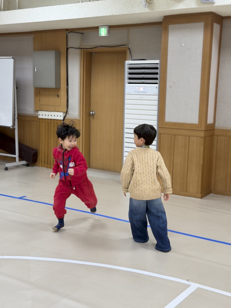 YTo0Nzp7czo4OiJGaWxlTmFtZSI7czo0MDoiM2U0NjFlYWEtNTQ5OS00MTFjLWFjNjQtMTg2OTM2ZDk1MzY5LmpwZyI7czoxMjoiRmlsZURhdGVUaW1lIjtpOjE3Njk2NTA4NDU7czo4OiJGaWxlU2l6ZSI7aTo2OTk4NjY7czo4OiJGaWxlVHlwZSI7aToyO3M6ODoiTWltZVR5cGUiO3M6MTA6ImltYWdlL2pwZWciO3M6MTM6IlNlY3Rpb25zRm91bmQiO3M6MzA6IkFOWV9UQUcsIElGRDAsIFRIVU1CTkFJTCwgRVhJRiI7czo4OiJDT01QVVRFRCI7YTo4OntzOjQ6Imh0bWwiO3M6MjY6IndpZHRoPSIxMDU4IiBoZWlnaHQ9IjE0MTEiIjtzOjY6IkhlaWdodCI7aToxNDExO3M6NToiV2lkdGgiO2k6MTA1ODtzOjc6IklzQ29sb3IiO2k6MTtzOjE3OiJCeXRlT3JkZXJNb3Rvcm9sYSI7aTowO3M6MTU6IkFwZXJ0dXJlRk51bWJlciI7czo1OiJmLzEuOCI7czoxODoiVGh1bWJuYWlsLkZpbGVUeXBlIjtpOjI7czoxODoiVGh1bWJuYWlsLk1pbWVUeXBlIjtzOjEwOiJpbWFnZS9qcGVnIjt9czo0OiJNYWtlIjtzOjU6IkFwcGxlIjtzOjU6Ik1vZGVsIjtzOjEzOiJpUGhvbmUgMTcgUHJvIjtzOjExOiJYUmVzb2x1dGlvbiI7czo1OiIyNDAvMSI7czoxMToiWVJlc29sdXRpb24iO3M6NToiMjQwLzEiO3M6MTQ6IlJlc29sdXRpb25Vbml0IjtpOjI7czo4OiJTb2Z0d2FyZSI7czo1MjoiQWRvYmUgUGhvdG9zaG9wIExpZ2h0cm9vbSBDbGFzc2ljIDE1LjEuMSAoTWFjaW50b3NoKSI7czo4OiJEYXRlVGltZSI7czoxOToiMjAyNjowMToyOSAxMDozOToyMCI7czoxNjoiRXhpZl9JRkRfUG9pbnRlciI7aToyMjA7czo5OiJUSFVNQk5BSUwiO2E6Njp7czoxMToiQ29tcHJlc3Npb24iO2k6NjtzOjExOiJYUmVzb2x1dGlvbiI7czo0OiI3Mi8xIjtzOjExOiJZUmVzb2x1dGlvbiI7czo0OiI3Mi8xIjtzOjE0OiJSZXNvbHV0aW9uVW5pdCI7aToyO3M6MjE6IkpQRUdJbnRlcmNoYW5nZUZvcm1hdCI7aTo5MDY7czoyNzoiSlBFR0ludGVyY2hhbmdlRm9ybWF0TGVuZ3RoIjtpOjEzMTY4O31zOjEyOiJFeHBvc3VyZVRpbWUiO3M6NDoiMS82MCI7czo3OiJGTnVtYmVyIjtzOjU6IjE4LzEwIjtzOjE1OiJFeHBvc3VyZVByb2dyYW0iO2k6MjtzOjE1OiJJU09TcGVlZFJhdGluZ3MiO2k6NjQ7czoxMToiRXhpZlZlcnNpb24iO3M6NDoiMDIzMiI7czoxNjoiRGF0ZVRpbWVPcmlnaW5hbCI7czoxOToiMjAyNjowMToyNSAxMjoyMjowMiI7czoxNzoiRGF0ZVRpbWVEaWdpdGl6ZWQiO3M6MTk6IjIwMjY6MDE6MjUgMTI6MjI6MDIiO3M6MTk6IlVuZGVmaW5lZFRhZzoweDkwMTAiO3M6NjoiKzA5OjAwIjtzOjE5OiJVbmRlZmluZWRUYWc6MHg5MDExIjtzOjY6IiswOTowMCI7czoxOToiVW5kZWZpbmVkVGFnOjB4OTAxMiI7czo2OiIrMDk6MDAiO3M6MTc6IlNodXR0ZXJTcGVlZFZhbHVlIjtzOjE1OiI1OTA2ODkxLzEwMDAwMDAiO3M6MTM6IkFwZXJ0dXJlVmFsdWUiO3M6MTU6IjE2OTU5OTQvMTAwMDAwMCI7czoxNToiQnJpZ2h0bmVzc1ZhbHVlIjtzOjEwOiIzMDAyNS83NzM0IjtzOjE3OiJFeHBvc3VyZUJpYXNWYWx1ZSI7czoxMjoiMzg0NzkvMTE0NzI5IjtzOjEyOiJNZXRlcmluZ01vZGUiO2k6NTtzOjU6IkZsYXNoIjtpOjE2O3M6MTE6IkZvY2FsTGVuZ3RoIjtzOjEyOiIyNTE3NzMvMzcyMTciO3M6MTU6IlN1YmplY3RMb2NhdGlvbiI7YTo0OntpOjA7aToyMDExO2k6MTtpOjE1MTA7aToyO2k6MTEwNztpOjM7aTo2NjI7fXM6MTg6IlN1YlNlY1RpbWVPcmlnaW5hbCI7czozOiI4NzIiO3M6MTk6IlN1YlNlY1RpbWVEaWdpdGl6ZWQiO3M6MzoiODcyIjtzOjEwOiJDb2xvclNwYWNlIjtpOjY1NTM1O3M6MTM6IlNlbnNpbmdNZXRob2QiO2k6MjtzOjk6IlNjZW5lVHlwZSI7czoxOiIBIjtzOjE0OiJDdXN0b21SZW5kZXJlZCI7aTo4O3M6MTI6IkV4cG9zdXJlTW9kZSI7aTowO3M6MTI6IldoaXRlQmFsYW5jZSI7aTowO3M6MjE6IkZvY2FsTGVuZ3RoSW4zNW1tRmlsbSI7aTo0ODtzOjE2OiJTY2VuZUNhcHR1cmVUeXBlIjtpOjA7czoxOToiVW5kZWZpbmVkVGFnOjB4QTQzMiI7YTo0OntpOjA7czoxNDoiMTU1MTgwMC82OTkwMDkiO2k6MTtzOjc6IjEwODEvNjQiO2k6MjtzOjE0OiIxMjQ0MjM2LzY5OTAwOSI7aTozO3M6ODoiMTQzMy81MTIiO31zOjE5OiJVbmRlZmluZWRUYWc6MHhBNDMzIjtzOjU6IkFwcGxlIjtzOjE5OiJVbmRlZmluZWRUYWc6MHhBNDM0IjtzOjQ3OiJpUGhvbmUgMTcgUHJvIGJhY2sgdHJpcGxlIGNhbWVyYSA2Ljc2NW1tIGYvMS43OCI7fQ==