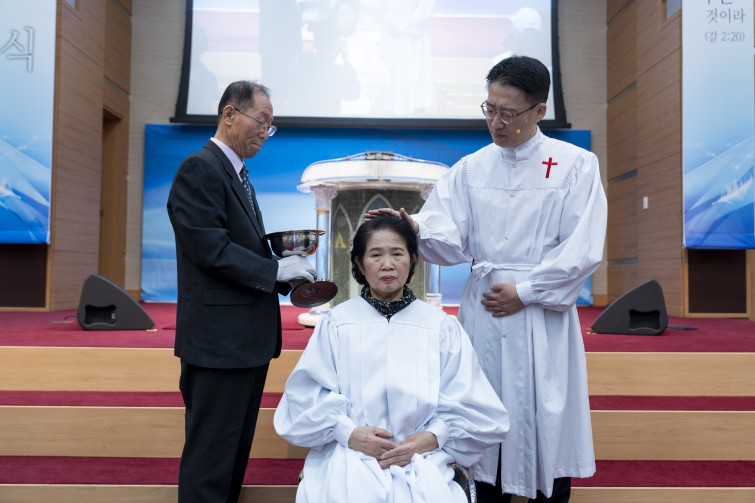 YTo1ODp7czo4OiJGaWxlTmFtZSI7czo0MDoiM2U0YTRiYzctYWVkYS00MThlLTk1ZjctN2Q5MWVjZWMzODMxLmpwZyI7czoxMjoiRmlsZURhdGVUaW1lIjtpOjE3NjUxNjYxNjA7czo4OiJGaWxlU2l6ZSI7aToxOTM2MzE1O3M6ODoiRmlsZVR5cGUiO2k6MjtzOjg6Ik1pbWVUeXBlIjtzOjEwOiJpbWFnZS9qcGVnIjtzOjEzOiJTZWN0aW9uc0ZvdW5kIjtzOjMwOiJBTllfVEFHLCBJRkQwLCBUSFVNQk5BSUwsIEVYSUYiO3M6ODoiQ09NUFVURUQiO2E6OTp7czo0OiJodG1sIjtzOjI2OiJ3aWR0aD0iMjQ0OSIgaGVpZ2h0PSIxNjMzIiI7czo2OiJIZWlnaHQiO2k6MTYzMztzOjU6IldpZHRoIjtpOjI0NDk7czo3OiJJc0NvbG9yIjtpOjE7czoxNzoiQnl0ZU9yZGVyTW90b3JvbGEiO2k6MDtzOjE1OiJBcGVydHVyZUZOdW1iZXIiO3M6NToiZi8zLjIiO3M6OToiQ29weXJpZ2h0IjtzOjQ6IllBQkMiO3M6MTg6IlRodW1ibmFpbC5GaWxlVHlwZSI7aToyO3M6MTg6IlRodW1ibmFpbC5NaW1lVHlwZSI7czoxMDoiaW1hZ2UvanBlZyI7fXM6NDoiTWFrZSI7czo0OiJTT05ZIjtzOjU6Ik1vZGVsIjtzOjg6IklMQ0UtN000IjtzOjExOiJYUmVzb2x1dGlvbiI7czo1OiIyNDAvMSI7czoxMToiWVJlc29sdXRpb24iO3M6NToiMjQwLzEiO3M6MTQ6IlJlc29sdXRpb25Vbml0IjtpOjI7czo4OiJTb2Z0d2FyZSI7czo1MjoiQWRvYmUgUGhvdG9zaG9wIExpZ2h0cm9vbSBDbGFzc2ljIDE0LjEuMSAoTWFjaW50b3NoKSI7czo4OiJEYXRlVGltZSI7czoxOToiMjAyNToxMjowOCAwMTowNzozMiI7czo2OiJBcnRpc3QiO3M6NzoiWUFCQ19TRyI7czo5OiJDb3B5cmlnaHQiO3M6NDoiWUFCQyI7czoxNjoiRXhpZl9JRkRfUG9pbnRlciI7aToyNTQ7czo5OiJUSFVNQk5BSUwiO2E6Njp7czoxMToiQ29tcHJlc3Npb24iO2k6NjtzOjExOiJYUmVzb2x1dGlvbiI7czo0OiI3Mi8xIjtzOjExOiJZUmVzb2x1dGlvbiI7czo0OiI3Mi8xIjtzOjE0OiJSZXNvbHV0aW9uVW5pdCI7aToyO3M6MjE6IkpQRUdJbnRlcmNoYW5nZUZvcm1hdCI7aToxMDQwO3M6Mjc6IkpQRUdJbnRlcmNoYW5nZUZvcm1hdExlbmd0aCI7aToxNTA4NTt9czoxMjoiRXhwb3N1cmVUaW1lIjtzOjQ6IjEvNjAiO3M6NzoiRk51bWJlciI7czo1OiIzMi8xMCI7czoxNToiRXhwb3N1cmVQcm9ncmFtIjtpOjE7czoxNToiSVNPU3BlZWRSYXRpbmdzIjtpOjE2MDtzOjE5OiJVbmRlZmluZWRUYWc6MHg4ODMwIjtpOjI7czoxOToiVW5kZWZpbmVkVGFnOjB4ODgzMiI7aToxNjA7czoxMToiRXhpZlZlcnNpb24iO3M6NDoiMDIzMiI7czoxNjoiRGF0ZVRpbWVPcmlnaW5hbCI7czoxOToiMjAyNToxMjowNyAwOToyNTozMiI7czoxNzoiRGF0ZVRpbWVEaWdpdGl6ZWQiO3M6MTk6IjIwMjU6MTI6MDcgMDk6MjU6MzIiO3M6MTk6IlVuZGVmaW5lZFRhZzoweDkwMTAiO3M6NjoiKzA5OjAwIjtzOjE5OiJVbmRlZmluZWRUYWc6MHg5MDExIjtzOjY6IiswOTowMCI7czoxOToiVW5kZWZpbmVkVGFnOjB4OTAxMiI7czo2OiIrMDk6MDAiO3M6MTc6IlNodXR0ZXJTcGVlZFZhbHVlIjtzOjE1OiI1OTA2ODkxLzEwMDAwMDAiO3M6MTM6IkFwZXJ0dXJlVmFsdWUiO3M6MTU6IjMzNTYxNDQvMTAwMDAwMCI7czoxNToiQnJpZ2h0bmVzc1ZhbHVlIjtzOjk6Ijc3NDQvMjU2MCI7czoxNzoiRXhwb3N1cmVCaWFzVmFsdWUiO3M6NDoiMC8xMCI7czoxNjoiTWF4QXBlcnR1cmVWYWx1ZSI7czo3OiI3NjAvMjU2IjtzOjEyOiJNZXRlcmluZ01vZGUiO2k6NTtzOjExOiJMaWdodFNvdXJjZSI7aTowO3M6NToiRmxhc2giO2k6MTM7czoxMToiRm9jYWxMZW5ndGgiO3M6NjoiMzAwLzEwIjtzOjE4OiJTdWJTZWNUaW1lT3JpZ2luYWwiO3M6MzoiNjEzIjtzOjE5OiJTdWJTZWNUaW1lRGlnaXRpemVkIjtzOjM6IjYxMyI7czoxMDoiQ29sb3JTcGFjZSI7aTo2NTUzNTtzOjIxOiJGb2NhbFBsYW5lWFJlc29sdXRpb24iO3M6MTQ6IjY0NDQ5MzM5LzMyNzY4IjtzOjIxOiJGb2NhbFBsYW5lWVJlc29sdXRpb24iO3M6MTQ6IjY0NDQ5MzM5LzMyNzY4IjtzOjI0OiJGb2NhbFBsYW5lUmVzb2x1dGlvblVuaXQiO2k6MztzOjEwOiJGaWxlU291cmNlIjtzOjE6IgMiO3M6OToiU2NlbmVUeXBlIjtzOjE6IgEiO3M6MTQ6IkN1c3RvbVJlbmRlcmVkIjtpOjA7czoxMjoiRXhwb3N1cmVNb2RlIjtpOjE7czoxMjoiV2hpdGVCYWxhbmNlIjtpOjE7czoxNjoiRGlnaXRhbFpvb21SYXRpbyI7czo1OiIxNi8xNiI7czoyMToiRm9jYWxMZW5ndGhJbjM1bW1GaWxtIjtpOjMwO3M6MTY6IlNjZW5lQ2FwdHVyZVR5cGUiO2k6MDtzOjg6IkNvbnRyYXN0IjtpOjA7czoxMDoiU2F0dXJhdGlvbiI7aTowO3M6OToiU2hhcnBuZXNzIjtpOjA7czoxOToiVW5kZWZpbmVkVGFnOjB4QTQzMiI7YTo0OntpOjA7czo2OiIyNDAvMTAiO2k6MTtzOjY6IjcwMC8xMCI7aToyO3M6NToiMjgvMTAiO2k6MztzOjU6IjI4LzEwIjt9czoxOToiVW5kZWZpbmVkVGFnOjB4QTQzNCI7czoyMToiRkUgMjQtNzBtbSBGMi44IEdNIElJIjt9