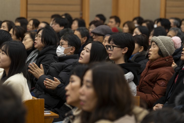 YTo1ODp7czo4OiJGaWxlTmFtZSI7czo0MDoiNGViNzA0NDctZjkyZC00OWM4LTlmYjQtN2Q1MzY4ZmMyNjA3LmpwZyI7czoxMjoiRmlsZURhdGVUaW1lIjtpOjE3NjczMzMyOTA7czo4OiJGaWxlU2l6ZSI7aToxMTI0MTU2O3M6ODoiRmlsZVR5cGUiO2k6MjtzOjg6Ik1pbWVUeXBlIjtzOjEwOiJpbWFnZS9qcGVnIjtzOjEzOiJTZWN0aW9uc0ZvdW5kIjtzOjMwOiJBTllfVEFHLCBJRkQwLCBUSFVNQk5BSUwsIEVYSUYiO3M6ODoiQ09NUFVURUQiO2E6OTp7czo0OiJodG1sIjtzOjI2OiJ3aWR0aD0iMTc1MiIgaGVpZ2h0PSIxMTY4IiI7czo2OiJIZWlnaHQiO2k6MTE2ODtzOjU6IldpZHRoIjtpOjE3NTI7czo3OiJJc0NvbG9yIjtpOjE7czoxNzoiQnl0ZU9yZGVyTW90b3JvbGEiO2k6MDtzOjE1OiJBcGVydHVyZUZOdW1iZXIiO3M6NToiZi80LjAiO3M6OToiQ29weXJpZ2h0IjtzOjQ6IllBQkMiO3M6MTg6IlRodW1ibmFpbC5GaWxlVHlwZSI7aToyO3M6MTg6IlRodW1ibmFpbC5NaW1lVHlwZSI7czoxMDoiaW1hZ2UvanBlZyI7fXM6NDoiTWFrZSI7czo0OiJTT05ZIjtzOjU6Ik1vZGVsIjtzOjg6IklMQ0UtN000IjtzOjExOiJYUmVzb2x1dGlvbiI7czo1OiIyNDAvMSI7czoxMToiWVJlc29sdXRpb24iO3M6NToiMjQwLzEiO3M6MTQ6IlJlc29sdXRpb25Vbml0IjtpOjI7czo4OiJTb2Z0d2FyZSI7czo1MDoiQWRvYmUgUGhvdG9zaG9wIExpZ2h0cm9vbSBDbGFzc2ljIDE1LjEgKE1hY2ludG9zaCkiO3M6ODoiRGF0ZVRpbWUiO3M6MTk6IjIwMjY6MDE6MDIgMTQ6MjU6NTUiO3M6NjoiQXJ0aXN0IjtzOjc6IllBQkNfU0ciO3M6OToiQ29weXJpZ2h0IjtzOjQ6IllBQkMiO3M6MTY6IkV4aWZfSUZEX1BvaW50ZXIiO2k6MjUyO3M6OToiVEhVTUJOQUlMIjthOjY6e3M6MTE6IkNvbXByZXNzaW9uIjtpOjY7czoxMToiWFJlc29sdXRpb24iO3M6NDoiNzIvMSI7czoxMToiWVJlc29sdXRpb24iO3M6NDoiNzIvMSI7czoxNDoiUmVzb2x1dGlvblVuaXQiO2k6MjtzOjIxOiJKUEVHSW50ZXJjaGFuZ2VGb3JtYXQiO2k6MTAzODtzOjI3OiJKUEVHSW50ZXJjaGFuZ2VGb3JtYXRMZW5ndGgiO2k6MTQ1NDY7fXM6MTI6IkV4cG9zdXJlVGltZSI7czo1OiIxLzEyNSI7czo3OiJGTnVtYmVyIjtzOjM6IjQvMSI7czoxNToiRXhwb3N1cmVQcm9ncmFtIjtpOjE7czoxNToiSVNPU3BlZWRSYXRpbmdzIjtpOjUwMDtzOjE5OiJVbmRlZmluZWRUYWc6MHg4ODMwIjtpOjI7czoxOToiVW5kZWZpbmVkVGFnOjB4ODgzMiI7aTo1MDA7czoxMToiRXhpZlZlcnNpb24iO3M6NDoiMDIzMiI7czoxNjoiRGF0ZVRpbWVPcmlnaW5hbCI7czoxOToiMjAyNToxMjozMSAyMzowMDoyOCI7czoxNzoiRGF0ZVRpbWVEaWdpdGl6ZWQiO3M6MTk6IjIwMjU6MTI6MzEgMjM6MDA6MjgiO3M6MTk6IlVuZGVmaW5lZFRhZzoweDkwMTAiO3M6NjoiKzA5OjAwIjtzOjE5OiJVbmRlZmluZWRUYWc6MHg5MDExIjtzOjY6IiswOTowMCI7czoxOToiVW5kZWZpbmVkVGFnOjB4OTAxMiI7czo2OiIrMDk6MDAiO3M6MTc6IlNodXR0ZXJTcGVlZFZhbHVlIjtzOjE1OiI2OTY1Nzg0LzEwMDAwMDAiO3M6MTM6IkFwZXJ0dXJlVmFsdWUiO3M6MzoiNC8xIjtzOjE1OiJCcmlnaHRuZXNzVmFsdWUiO3M6OToiMTk0NC8yNTYwIjtzOjE3OiJFeHBvc3VyZUJpYXNWYWx1ZSI7czo0OiIwLzEwIjtzOjE2OiJNYXhBcGVydHVyZVZhbHVlIjtzOjg6IjEwMjQvMjU2IjtzOjEyOiJNZXRlcmluZ01vZGUiO2k6NTtzOjExOiJMaWdodFNvdXJjZSI7aTowO3M6NToiRmxhc2giO2k6MTY7czoxMToiRm9jYWxMZW5ndGgiO3M6NzoiMTMzMC8xMCI7czoxODoiU3ViU2VjVGltZU9yaWdpbmFsIjtzOjM6IjMzMCI7czoxOToiU3ViU2VjVGltZURpZ2l0aXplZCI7czozOiIzMzAiO3M6MTA6IkNvbG9yU3BhY2UiO2k6NjU1MzU7czoyMToiRm9jYWxQbGFuZVhSZXNvbHV0aW9uIjtzOjE0OiI2NDQ0OTMzOS8zMjc2OCI7czoyMToiRm9jYWxQbGFuZVlSZXNvbHV0aW9uIjtzOjE0OiI2NDQ0OTMzOS8zMjc2OCI7czoyNDoiRm9jYWxQbGFuZVJlc29sdXRpb25Vbml0IjtpOjM7czoxMDoiRmlsZVNvdXJjZSI7czoxOiIDIjtzOjk6IlNjZW5lVHlwZSI7czoxOiIBIjtzOjE0OiJDdXN0b21SZW5kZXJlZCI7aTowO3M6MTI6IkV4cG9zdXJlTW9kZSI7aToxO3M6MTI6IldoaXRlQmFsYW5jZSI7aTowO3M6MTY6IkRpZ2l0YWxab29tUmF0aW8iO3M6NToiMTYvMTYiO3M6MjE6IkZvY2FsTGVuZ3RoSW4zNW1tRmlsbSI7aToxMzM7czoxNjoiU2NlbmVDYXB0dXJlVHlwZSI7aTowO3M6ODoiQ29udHJhc3QiO2k6MDtzOjEwOiJTYXR1cmF0aW9uIjtpOjA7czo5OiJTaGFycG5lc3MiO2k6MDtzOjE5OiJVbmRlZmluZWRUYWc6MHhBNDMyIjthOjQ6e2k6MDtzOjY6IjcwMC8xMCI7aToxO3M6NzoiMjAwMC8xMCI7aToyO3M6NToiNDAvMTAiO2k6MztzOjU6IjQwLzEwIjt9czoxOToiVW5kZWZpbmVkVGFnOjB4QTQzNCI7czoyMDoiRkUgNzAtMjAwbW0gRjQgRyBPU1MiO30=