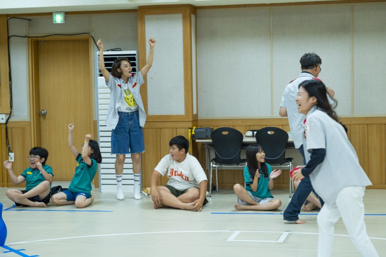 YTo1ODp7czo4OiJGaWxlTmFtZSI7czo0MDoiNTIyZWYzODAtOTEwNy00NThkLWI5ZmMtM2VjYjU5MGI4MTQ3LmpwZyI7czoxMjoiRmlsZURhdGVUaW1lIjtpOjE3NTc4MjAxODE7czo4OiJGaWxlU2l6ZSI7aToxMjI5MTM5O3M6ODoiRmlsZVR5cGUiO2k6MjtzOjg6Ik1pbWVUeXBlIjtzOjEwOiJpbWFnZS9qcGVnIjtzOjEzOiJTZWN0aW9uc0ZvdW5kIjtzOjMwOiJBTllfVEFHLCBJRkQwLCBUSFVNQk5BSUwsIEVYSUYiO3M6ODoiQ09NUFVURUQiO2E6OTp7czo0OiJodG1sIjtzOjI2OiJ3aWR0aD0iMTc1MiIgaGVpZ2h0PSIxMTY4IiI7czo2OiJIZWlnaHQiO2k6MTE2ODtzOjU6IldpZHRoIjtpOjE3NTI7czo3OiJJc0NvbG9yIjtpOjE7czoxNzoiQnl0ZU9yZGVyTW90b3JvbGEiO2k6MDtzOjE1OiJBcGVydHVyZUZOdW1iZXIiO3M6NToiZi8yLjgiO3M6OToiQ29weXJpZ2h0IjtzOjQ6IllBQkMiO3M6MTg6IlRodW1ibmFpbC5GaWxlVHlwZSI7aToyO3M6MTg6IlRodW1ibmFpbC5NaW1lVHlwZSI7czoxMDoiaW1hZ2UvanBlZyI7fXM6NDoiTWFrZSI7czo0OiJTT05ZIjtzOjU6Ik1vZGVsIjtzOjg6IklMQ0UtN000IjtzOjExOiJYUmVzb2x1dGlvbiI7czo1OiIyNDAvMSI7czoxMToiWVJlc29sdXRpb24iO3M6NToiMjQwLzEiO3M6MTQ6IlJlc29sdXRpb25Vbml0IjtpOjI7czo4OiJTb2Z0d2FyZSI7czo1MjoiQWRvYmUgUGhvdG9zaG9wIExpZ2h0cm9vbSBDbGFzc2ljIDE0LjUuMSAoTWFjaW50b3NoKSI7czo4OiJEYXRlVGltZSI7czoxOToiMjAyNTowOToxNCAxMjoyMToxNyI7czo2OiJBcnRpc3QiO3M6NzoiWUFCQ19TRyI7czo5OiJDb3B5cmlnaHQiO3M6NDoiWUFCQyI7czoxNjoiRXhpZl9JRkRfUG9pbnRlciI7aToyNTQ7czo5OiJUSFVNQk5BSUwiO2E6Njp7czoxMToiQ29tcHJlc3Npb24iO2k6NjtzOjExOiJYUmVzb2x1dGlvbiI7czo0OiI3Mi8xIjtzOjExOiJZUmVzb2x1dGlvbiI7czo0OiI3Mi8xIjtzOjE0OiJSZXNvbHV0aW9uVW5pdCI7aToyO3M6MjE6IkpQRUdJbnRlcmNoYW5nZUZvcm1hdCI7aToxMDQwO3M6Mjc6IkpQRUdJbnRlcmNoYW5nZUZvcm1hdExlbmd0aCI7aToxNDk4Nzt9czoxMjoiRXhwb3N1cmVUaW1lIjtzOjU6IjEvMjUwIjtzOjc6IkZOdW1iZXIiO3M6NToiMjgvMTAiO3M6MTU6IkV4cG9zdXJlUHJvZ3JhbSI7aToxO3M6MTU6IklTT1NwZWVkUmF0aW5ncyI7aTo1MDA7czoxOToiVW5kZWZpbmVkVGFnOjB4ODgzMCI7aToyO3M6MTk6IlVuZGVmaW5lZFRhZzoweDg4MzIiO2k6NTAwO3M6MTE6IkV4aWZWZXJzaW9uIjtzOjQ6IjAyMzIiO3M6MTY6IkRhdGVUaW1lT3JpZ2luYWwiO3M6MTk6IjIwMjU6MDk6MTMgMTE6MDM6MjUiO3M6MTc6IkRhdGVUaW1lRGlnaXRpemVkIjtzOjE5OiIyMDI1OjA5OjEzIDExOjAzOjI1IjtzOjE5OiJVbmRlZmluZWRUYWc6MHg5MDEwIjtzOjY6IiswOTowMCI7czoxOToiVW5kZWZpbmVkVGFnOjB4OTAxMSI7czo2OiIrMDk6MDAiO3M6MTk6IlVuZGVmaW5lZFRhZzoweDkwMTIiO3M6NjoiKzA5OjAwIjtzOjE3OiJTaHV0dGVyU3BlZWRWYWx1ZSI7czoxNToiNzk2NTc4NC8xMDAwMDAwIjtzOjEzOiJBcGVydHVyZVZhbHVlIjtzOjE1OiIyOTcwODU0LzEwMDAwMDAiO3M6MTU6IkJyaWdodG5lc3NWYWx1ZSI7czo5OiI4NDE0LzI1NjAiO3M6MTc6IkV4cG9zdXJlQmlhc1ZhbHVlIjtzOjQ6IjAvMTAiO3M6MTY6Ik1heEFwZXJ0dXJlVmFsdWUiO3M6NzoiNzYwLzI1NiI7czoxMjoiTWV0ZXJpbmdNb2RlIjtpOjU7czoxMToiTGlnaHRTb3VyY2UiO2k6MDtzOjU6IkZsYXNoIjtpOjEzO3M6MTE6IkZvY2FsTGVuZ3RoIjtzOjY6IjcwMC8xMCI7czoxODoiU3ViU2VjVGltZU9yaWdpbmFsIjtzOjM6IjIwMSI7czoxOToiU3ViU2VjVGltZURpZ2l0aXplZCI7czozOiIyMDEiO3M6MTA6IkNvbG9yU3BhY2UiO2k6NjU1MzU7czoyMToiRm9jYWxQbGFuZVhSZXNvbHV0aW9uIjtzOjE0OiI2NDQ0OTMzOS8zMjc2OCI7czoyMToiRm9jYWxQbGFuZVlSZXNvbHV0aW9uIjtzOjE0OiI2NDQ0OTMzOS8zMjc2OCI7czoyNDoiRm9jYWxQbGFuZVJlc29sdXRpb25Vbml0IjtpOjM7czoxMDoiRmlsZVNvdXJjZSI7czoxOiIDIjtzOjk6IlNjZW5lVHlwZSI7czoxOiIBIjtzOjE0OiJDdXN0b21SZW5kZXJlZCI7aTowO3M6MTI6IkV4cG9zdXJlTW9kZSI7aToxO3M6MTI6IldoaXRlQmFsYW5jZSI7aToxO3M6MTY6IkRpZ2l0YWxab29tUmF0aW8iO3M6NToiMTYvMTYiO3M6MjE6IkZvY2FsTGVuZ3RoSW4zNW1tRmlsbSI7aTo3MDtzOjE2OiJTY2VuZUNhcHR1cmVUeXBlIjtpOjA7czo4OiJDb250cmFzdCI7aTowO3M6MTA6IlNhdHVyYXRpb24iO2k6MDtzOjk6IlNoYXJwbmVzcyI7aTowO3M6MTk6IlVuZGVmaW5lZFRhZzoweEE0MzIiO2E6NDp7aTowO3M6NjoiMjQwLzEwIjtpOjE7czo2OiI3MDAvMTAiO2k6MjtzOjU6IjI4LzEwIjtpOjM7czo1OiIyOC8xMCI7fXM6MTk6IlVuZGVmaW5lZFRhZzoweEE0MzQiO3M6MjE6IkZFIDI0LTcwbW0gRjIuOCBHTSBJSSI7fQ==