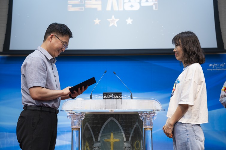 YTo1ODp7czo4OiJGaWxlTmFtZSI7czo0MDoiNTRhNGE5MWUtYTBlMi00ZWM0LWJlNjctMGE4OTlhNDIwNzMxLmpwZyI7czoxMjoiRmlsZURhdGVUaW1lIjtpOjE3NTcyMjM3MDM7czo4OiJGaWxlU2l6ZSI7aToxMDM1NTQzO3M6ODoiRmlsZVR5cGUiO2k6MjtzOjg6Ik1pbWVUeXBlIjtzOjEwOiJpbWFnZS9qcGVnIjtzOjEzOiJTZWN0aW9uc0ZvdW5kIjtzOjMwOiJBTllfVEFHLCBJRkQwLCBUSFVNQk5BSUwsIEVYSUYiO3M6ODoiQ09NUFVURUQiO2E6OTp7czo0OiJodG1sIjtzOjI2OiJ3aWR0aD0iMTc1MiIgaGVpZ2h0PSIxMTY4IiI7czo2OiJIZWlnaHQiO2k6MTE2ODtzOjU6IldpZHRoIjtpOjE3NTI7czo3OiJJc0NvbG9yIjtpOjE7czoxNzoiQnl0ZU9yZGVyTW90b3JvbGEiO2k6MDtzOjE1OiJBcGVydHVyZUZOdW1iZXIiO3M6NToiZi8zLjIiO3M6OToiQ29weXJpZ2h0IjtzOjQ6IllBQkMiO3M6MTg6IlRodW1ibmFpbC5GaWxlVHlwZSI7aToyO3M6MTg6IlRodW1ibmFpbC5NaW1lVHlwZSI7czoxMDoiaW1hZ2UvanBlZyI7fXM6NDoiTWFrZSI7czo0OiJTT05ZIjtzOjU6Ik1vZGVsIjtzOjg6IklMQ0UtN000IjtzOjExOiJYUmVzb2x1dGlvbiI7czo1OiIyNDAvMSI7czoxMToiWVJlc29sdXRpb24iO3M6NToiMjQwLzEiO3M6MTQ6IlJlc29sdXRpb25Vbml0IjtpOjI7czo4OiJTb2Z0d2FyZSI7czo1MjoiQWRvYmUgUGhvdG9zaG9wIExpZ2h0cm9vbSBDbGFzc2ljIDE0LjUuMSAoTWFjaW50b3NoKSI7czo4OiJEYXRlVGltZSI7czoxOToiMjAyNTowOTowNyAxNDozOTo0NyI7czo2OiJBcnRpc3QiO3M6NzoiWUFCQ19TRyI7czo5OiJDb3B5cmlnaHQiO3M6NDoiWUFCQyI7czoxNjoiRXhpZl9JRkRfUG9pbnRlciI7aToyNTQ7czo5OiJUSFVNQk5BSUwiO2E6Njp7czoxMToiQ29tcHJlc3Npb24iO2k6NjtzOjExOiJYUmVzb2x1dGlvbiI7czo0OiI3Mi8xIjtzOjExOiJZUmVzb2x1dGlvbiI7czo0OiI3Mi8xIjtzOjE0OiJSZXNvbHV0aW9uVW5pdCI7aToyO3M6MjE6IkpQRUdJbnRlcmNoYW5nZUZvcm1hdCI7aToxMDQwO3M6Mjc6IkpQRUdJbnRlcmNoYW5nZUZvcm1hdExlbmd0aCI7aToxNDAwMDt9czoxMjoiRXhwb3N1cmVUaW1lIjtzOjQ6IjEvNjAiO3M6NzoiRk51bWJlciI7czo1OiIzMi8xMCI7czoxNToiRXhwb3N1cmVQcm9ncmFtIjtpOjE7czoxNToiSVNPU3BlZWRSYXRpbmdzIjtpOjE2MDtzOjE5OiJVbmRlZmluZWRUYWc6MHg4ODMwIjtpOjI7czoxOToiVW5kZWZpbmVkVGFnOjB4ODgzMiI7aToxNjA7czoxMToiRXhpZlZlcnNpb24iO3M6NDoiMDIzMiI7czoxNjoiRGF0ZVRpbWVPcmlnaW5hbCI7czoxOToiMjAyNTowOTowNiAxNDowNDo0MCI7czoxNzoiRGF0ZVRpbWVEaWdpdGl6ZWQiO3M6MTk6IjIwMjU6MDk6MDYgMTQ6MDQ6NDAiO3M6MTk6IlVuZGVmaW5lZFRhZzoweDkwMTAiO3M6NjoiKzA5OjAwIjtzOjE5OiJVbmRlZmluZWRUYWc6MHg5MDExIjtzOjY6IiswOTowMCI7czoxOToiVW5kZWZpbmVkVGFnOjB4OTAxMiI7czo2OiIrMDk6MDAiO3M6MTc6IlNodXR0ZXJTcGVlZFZhbHVlIjtzOjE1OiI1OTA2ODkxLzEwMDAwMDAiO3M6MTM6IkFwZXJ0dXJlVmFsdWUiO3M6MTU6IjMzNTYxNDQvMTAwMDAwMCI7czoxNToiQnJpZ2h0bmVzc1ZhbHVlIjtzOjk6Ijg1NTQvMjU2MCI7czoxNzoiRXhwb3N1cmVCaWFzVmFsdWUiO3M6NDoiMC8xMCI7czoxNjoiTWF4QXBlcnR1cmVWYWx1ZSI7czo3OiI3NjAvMjU2IjtzOjEyOiJNZXRlcmluZ01vZGUiO2k6NTtzOjExOiJMaWdodFNvdXJjZSI7aTowO3M6NToiRmxhc2giO2k6MTM7czoxMToiRm9jYWxMZW5ndGgiO3M6NjoiNDcwLzEwIjtzOjE4OiJTdWJTZWNUaW1lT3JpZ2luYWwiO3M6MzoiMjg3IjtzOjE5OiJTdWJTZWNUaW1lRGlnaXRpemVkIjtzOjM6IjI4NyI7czoxMDoiQ29sb3JTcGFjZSI7aTo2NTUzNTtzOjIxOiJGb2NhbFBsYW5lWFJlc29sdXRpb24iO3M6MTQ6IjY0NDQ5MzM5LzMyNzY4IjtzOjIxOiJGb2NhbFBsYW5lWVJlc29sdXRpb24iO3M6MTQ6IjY0NDQ5MzM5LzMyNzY4IjtzOjI0OiJGb2NhbFBsYW5lUmVzb2x1dGlvblVuaXQiO2k6MztzOjEwOiJGaWxlU291cmNlIjtzOjE6IgMiO3M6OToiU2NlbmVUeXBlIjtzOjE6IgEiO3M6MTQ6IkN1c3RvbVJlbmRlcmVkIjtpOjA7czoxMjoiRXhwb3N1cmVNb2RlIjtpOjE7czoxMjoiV2hpdGVCYWxhbmNlIjtpOjE7czoxNjoiRGlnaXRhbFpvb21SYXRpbyI7czo1OiIxNi8xNiI7czoyMToiRm9jYWxMZW5ndGhJbjM1bW1GaWxtIjtpOjQ3O3M6MTY6IlNjZW5lQ2FwdHVyZVR5cGUiO2k6MDtzOjg6IkNvbnRyYXN0IjtpOjA7czoxMDoiU2F0dXJhdGlvbiI7aTowO3M6OToiU2hhcnBuZXNzIjtpOjA7czoxOToiVW5kZWZpbmVkVGFnOjB4QTQzMiI7YTo0OntpOjA7czo2OiIyNDAvMTAiO2k6MTtzOjY6IjcwMC8xMCI7aToyO3M6NToiMjgvMTAiO2k6MztzOjU6IjI4LzEwIjt9czoxOToiVW5kZWZpbmVkVGFnOjB4QTQzNCI7czoyMToiRkUgMjQtNzBtbSBGMi44IEdNIElJIjt9