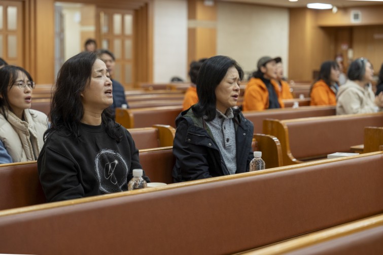 YTo1ODp7czo4OiJGaWxlTmFtZSI7czo0MDoiNTZlNDI2ZGMtZjBmNC00NjlkLWEzNTUtYTA4NDk1YjgyOWM2LmpwZyI7czoxMjoiRmlsZURhdGVUaW1lIjtpOjE3NjM0NTE1ODU7czo4OiJGaWxlU2l6ZSI7aToxMDQ5NjcwO3M6ODoiRmlsZVR5cGUiO2k6MjtzOjg6Ik1pbWVUeXBlIjtzOjEwOiJpbWFnZS9qcGVnIjtzOjEzOiJTZWN0aW9uc0ZvdW5kIjtzOjMwOiJBTllfVEFHLCBJRkQwLCBUSFVNQk5BSUwsIEVYSUYiO3M6ODoiQ09NUFVURUQiO2E6OTp7czo0OiJodG1sIjtzOjI2OiJ3aWR0aD0iMTc1MiIgaGVpZ2h0PSIxMTY4IiI7czo2OiJIZWlnaHQiO2k6MTE2ODtzOjU6IldpZHRoIjtpOjE3NTI7czo3OiJJc0NvbG9yIjtpOjE7czoxNzoiQnl0ZU9yZGVyTW90b3JvbGEiO2k6MDtzOjE1OiJBcGVydHVyZUZOdW1iZXIiO3M6NToiZi8yLjgiO3M6OToiQ29weXJpZ2h0IjtzOjQ6IllBQkMiO3M6MTg6IlRodW1ibmFpbC5GaWxlVHlwZSI7aToyO3M6MTg6IlRodW1ibmFpbC5NaW1lVHlwZSI7czoxMDoiaW1hZ2UvanBlZyI7fXM6NDoiTWFrZSI7czo0OiJTT05ZIjtzOjU6Ik1vZGVsIjtzOjg6IklMQ0UtN000IjtzOjExOiJYUmVzb2x1dGlvbiI7czo1OiIyNDAvMSI7czoxMToiWVJlc29sdXRpb24iO3M6NToiMjQwLzEiO3M6MTQ6IlJlc29sdXRpb25Vbml0IjtpOjI7czo4OiJTb2Z0d2FyZSI7czo1MjoiQWRvYmUgUGhvdG9zaG9wIExpZ2h0cm9vbSBDbGFzc2ljIDE1LjAuMSAoTWFjaW50b3NoKSI7czo4OiJEYXRlVGltZSI7czoxOToiMjAyNToxMToxOCAxNjozNzo0MSI7czo2OiJBcnRpc3QiO3M6NzoiWUFCQ19TRyI7czo5OiJDb3B5cmlnaHQiO3M6NDoiWUFCQyI7czoxNjoiRXhpZl9JRkRfUG9pbnRlciI7aToyNTQ7czo5OiJUSFVNQk5BSUwiO2E6Njp7czoxMToiQ29tcHJlc3Npb24iO2k6NjtzOjExOiJYUmVzb2x1dGlvbiI7czo0OiI3Mi8xIjtzOjExOiJZUmVzb2x1dGlvbiI7czo0OiI3Mi8xIjtzOjE0OiJSZXNvbHV0aW9uVW5pdCI7aToyO3M6MjE6IkpQRUdJbnRlcmNoYW5nZUZvcm1hdCI7aToxMDQwO3M6Mjc6IkpQRUdJbnRlcmNoYW5nZUZvcm1hdExlbmd0aCI7aToxMzgxNTt9czoxMjoiRXhwb3N1cmVUaW1lIjtzOjQ6IjEvODAiO3M6NzoiRk51bWJlciI7czo1OiIyOC8xMCI7czoxNToiRXhwb3N1cmVQcm9ncmFtIjtpOjQ7czoxNToiSVNPU3BlZWRSYXRpbmdzIjtpOjY0MDtzOjE5OiJVbmRlZmluZWRUYWc6MHg4ODMwIjtpOjI7czoxOToiVW5kZWZpbmVkVGFnOjB4ODgzMiI7aTo2NDA7czoxMToiRXhpZlZlcnNpb24iO3M6NDoiMDIzMiI7czoxNjoiRGF0ZVRpbWVPcmlnaW5hbCI7czoxOToiMjAyNToxMToxMyAxMDozOTowNSI7czoxNzoiRGF0ZVRpbWVEaWdpdGl6ZWQiO3M6MTk6IjIwMjU6MTE6MTMgMTA6Mzk6MDUiO3M6MTk6IlVuZGVmaW5lZFRhZzoweDkwMTAiO3M6NjoiKzA5OjAwIjtzOjE5OiJVbmRlZmluZWRUYWc6MHg5MDExIjtzOjY6IiswOTowMCI7czoxOToiVW5kZWZpbmVkVGFnOjB4OTAxMiI7czo2OiIrMDk6MDAiO3M6MTc6IlNodXR0ZXJTcGVlZFZhbHVlIjtzOjE1OiI2MzIxOTI4LzEwMDAwMDAiO3M6MTM6IkFwZXJ0dXJlVmFsdWUiO3M6MTU6IjI5NzA4NTQvMTAwMDAwMCI7czoxNToiQnJpZ2h0bmVzc1ZhbHVlIjtzOjk6IjQzNTQvMjU2MCI7czoxNzoiRXhwb3N1cmVCaWFzVmFsdWUiO3M6NToiMTAvMTAiO3M6MTY6Ik1heEFwZXJ0dXJlVmFsdWUiO3M6NzoiNzYwLzI1NiI7czoxMjoiTWV0ZXJpbmdNb2RlIjtpOjU7czoxMToiTGlnaHRTb3VyY2UiO2k6MDtzOjU6IkZsYXNoIjtpOjE2O3M6MTE6IkZvY2FsTGVuZ3RoIjtzOjY6IjcwMC8xMCI7czoxODoiU3ViU2VjVGltZU9yaWdpbmFsIjtzOjM6Ijc4NyI7czoxOToiU3ViU2VjVGltZURpZ2l0aXplZCI7czozOiI3ODciO3M6MTA6IkNvbG9yU3BhY2UiO2k6NjU1MzU7czoyMToiRm9jYWxQbGFuZVhSZXNvbHV0aW9uIjtzOjE0OiI2NDQ0OTMzOS8zMjc2OCI7czoyMToiRm9jYWxQbGFuZVlSZXNvbHV0aW9uIjtzOjE0OiI2NDQ0OTMzOS8zMjc2OCI7czoyNDoiRm9jYWxQbGFuZVJlc29sdXRpb25Vbml0IjtpOjM7czoxMDoiRmlsZVNvdXJjZSI7czoxOiIDIjtzOjk6IlNjZW5lVHlwZSI7czoxOiIBIjtzOjE0OiJDdXN0b21SZW5kZXJlZCI7aTowO3M6MTI6IkV4cG9zdXJlTW9kZSI7aTowO3M6MTI6IldoaXRlQmFsYW5jZSI7aToxO3M6MTY6IkRpZ2l0YWxab29tUmF0aW8iO3M6NToiMTYvMTYiO3M6MjE6IkZvY2FsTGVuZ3RoSW4zNW1tRmlsbSI7aTo3MDtzOjE2OiJTY2VuZUNhcHR1cmVUeXBlIjtpOjA7czo4OiJDb250cmFzdCI7aTowO3M6MTA6IlNhdHVyYXRpb24iO2k6MDtzOjk6IlNoYXJwbmVzcyI7aTowO3M6MTk6IlVuZGVmaW5lZFRhZzoweEE0MzIiO2E6NDp7aTowO3M6NjoiMjQwLzEwIjtpOjE7czo2OiI3MDAvMTAiO2k6MjtzOjU6IjI4LzEwIjtpOjM7czo1OiIyOC8xMCI7fXM6MTk6IlVuZGVmaW5lZFRhZzoweEE0MzQiO3M6MjE6IkZFIDI0LTcwbW0gRjIuOCBHTSBJSSI7fQ==