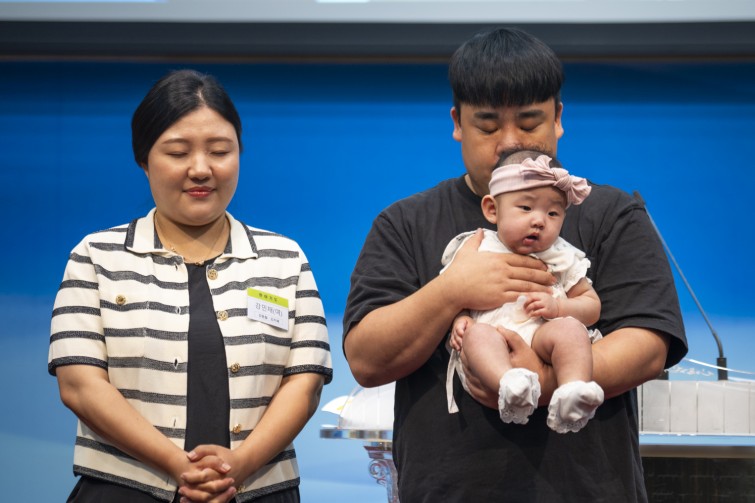 YTo1ODp7czo4OiJGaWxlTmFtZSI7czo0MDoiNTcwYTU0NjMtZGUzMC00ZjlhLThhZjktZTgyOGNlOGI4MDhlLmpwZyI7czoxMjoiRmlsZURhdGVUaW1lIjtpOjE3NTMxNDYzNjg7czo4OiJGaWxlU2l6ZSI7aTo5MTk4Mzg7czo4OiJGaWxlVHlwZSI7aToyO3M6ODoiTWltZVR5cGUiO3M6MTA6ImltYWdlL2pwZWciO3M6MTM6IlNlY3Rpb25zRm91bmQiO3M6MzA6IkFOWV9UQUcsIElGRDAsIFRIVU1CTkFJTCwgRVhJRiI7czo4OiJDT01QVVRFRCI7YTo5OntzOjQ6Imh0bWwiO3M6MjY6IndpZHRoPSIxNTI1IiBoZWlnaHQ9IjEwMTciIjtzOjY6IkhlaWdodCI7aToxMDE3O3M6NToiV2lkdGgiO2k6MTUyNTtzOjc6IklzQ29sb3IiO2k6MTtzOjE3OiJCeXRlT3JkZXJNb3Rvcm9sYSI7aTowO3M6MTU6IkFwZXJ0dXJlRk51bWJlciI7czo1OiJmLzQuMCI7czo5OiJDb3B5cmlnaHQiO3M6NDoiWUFCQyI7czoxODoiVGh1bWJuYWlsLkZpbGVUeXBlIjtpOjI7czoxODoiVGh1bWJuYWlsLk1pbWVUeXBlIjtzOjEwOiJpbWFnZS9qcGVnIjt9czo0OiJNYWtlIjtzOjQ6IlNPTlkiO3M6NToiTW9kZWwiO3M6ODoiSUxDRS03TTQiO3M6MTE6IlhSZXNvbHV0aW9uIjtzOjU6IjI0MC8xIjtzOjExOiJZUmVzb2x1dGlvbiI7czo1OiIyNDAvMSI7czoxNDoiUmVzb2x1dGlvblVuaXQiO2k6MjtzOjg6IlNvZnR3YXJlIjtzOjUwOiJBZG9iZSBQaG90b3Nob3AgTGlnaHRyb29tIENsYXNzaWMgMTQuNCAoTWFjaW50b3NoKSI7czo4OiJEYXRlVGltZSI7czoxOToiMjAyNTowNzoyMCAxNTozNTo0NCI7czo2OiJBcnRpc3QiO3M6NzoiWUFCQ19TRyI7czo5OiJDb3B5cmlnaHQiO3M6NDoiWUFCQyI7czoxNjoiRXhpZl9JRkRfUG9pbnRlciI7aToyNTI7czo5OiJUSFVNQk5BSUwiO2E6Njp7czoxMToiQ29tcHJlc3Npb24iO2k6NjtzOjExOiJYUmVzb2x1dGlvbiI7czo0OiI3Mi8xIjtzOjExOiJZUmVzb2x1dGlvbiI7czo0OiI3Mi8xIjtzOjE0OiJSZXNvbHV0aW9uVW5pdCI7aToyO3M6MjE6IkpQRUdJbnRlcmNoYW5nZUZvcm1hdCI7aToxMDM4O3M6Mjc6IkpQRUdJbnRlcmNoYW5nZUZvcm1hdExlbmd0aCI7aToxNTcwNjt9czoxMjoiRXhwb3N1cmVUaW1lIjtzOjQ6IjEvODAiO3M6NzoiRk51bWJlciI7czozOiI0LzEiO3M6MTU6IkV4cG9zdXJlUHJvZ3JhbSI7aToxO3M6MTU6IklTT1NwZWVkUmF0aW5ncyI7aTo2NDA7czoxOToiVW5kZWZpbmVkVGFnOjB4ODgzMCI7aToyO3M6MTk6IlVuZGVmaW5lZFRhZzoweDg4MzIiO2k6NjQwO3M6MTE6IkV4aWZWZXJzaW9uIjtzOjQ6IjAyMzIiO3M6MTY6IkRhdGVUaW1lT3JpZ2luYWwiO3M6MTk6IjIwMjU6MDc6MjAgMTA6MzA6NTQiO3M6MTc6IkRhdGVUaW1lRGlnaXRpemVkIjtzOjE5OiIyMDI1OjA3OjIwIDEwOjMwOjU0IjtzOjE5OiJVbmRlZmluZWRUYWc6MHg5MDEwIjtzOjY6IiswOTowMCI7czoxOToiVW5kZWZpbmVkVGFnOjB4OTAxMSI7czo2OiIrMDk6MDAiO3M6MTk6IlVuZGVmaW5lZFRhZzoweDkwMTIiO3M6NjoiKzA5OjAwIjtzOjE3OiJTaHV0dGVyU3BlZWRWYWx1ZSI7czoxNToiNjMyMTkyOC8xMDAwMDAwIjtzOjEzOiJBcGVydHVyZVZhbHVlIjtzOjM6IjQvMSI7czoxNToiQnJpZ2h0bmVzc1ZhbHVlIjtzOjk6IjczNTQvMjU2MCI7czoxNzoiRXhwb3N1cmVCaWFzVmFsdWUiO3M6NDoiMC8xMCI7czoxNjoiTWF4QXBlcnR1cmVWYWx1ZSI7czo4OiIxMDI0LzI1NiI7czoxMjoiTWV0ZXJpbmdNb2RlIjtpOjU7czoxMToiTGlnaHRTb3VyY2UiO2k6MDtzOjU6IkZsYXNoIjtpOjE2O3M6MTE6IkZvY2FsTGVuZ3RoIjtzOjc6IjExMTAvMTAiO3M6MTg6IlN1YlNlY1RpbWVPcmlnaW5hbCI7czozOiIwNTUiO3M6MTk6IlN1YlNlY1RpbWVEaWdpdGl6ZWQiO3M6MzoiMDU1IjtzOjEwOiJDb2xvclNwYWNlIjtpOjY1NTM1O3M6MjE6IkZvY2FsUGxhbmVYUmVzb2x1dGlvbiI7czoxNDoiNjQ0NDkzMzkvMzI3NjgiO3M6MjE6IkZvY2FsUGxhbmVZUmVzb2x1dGlvbiI7czoxNDoiNjQ0NDkzMzkvMzI3NjgiO3M6MjQ6IkZvY2FsUGxhbmVSZXNvbHV0aW9uVW5pdCI7aTozO3M6MTA6IkZpbGVTb3VyY2UiO3M6MToiAyI7czo5OiJTY2VuZVR5cGUiO3M6MToiASI7czoxNDoiQ3VzdG9tUmVuZGVyZWQiO2k6MDtzOjEyOiJFeHBvc3VyZU1vZGUiO2k6MTtzOjEyOiJXaGl0ZUJhbGFuY2UiO2k6MTtzOjE2OiJEaWdpdGFsWm9vbVJhdGlvIjtzOjU6IjE2LzE2IjtzOjIxOiJGb2NhbExlbmd0aEluMzVtbUZpbG0iO2k6MTExO3M6MTY6IlNjZW5lQ2FwdHVyZVR5cGUiO2k6MDtzOjg6IkNvbnRyYXN0IjtpOjA7czoxMDoiU2F0dXJhdGlvbiI7aTowO3M6OToiU2hhcnBuZXNzIjtpOjA7czoxOToiVW5kZWZpbmVkVGFnOjB4QTQzMiI7YTo0OntpOjA7czo2OiI3MDAvMTAiO2k6MTtzOjc6IjIwMDAvMTAiO2k6MjtzOjU6IjQwLzEwIjtpOjM7czo1OiI0MC8xMCI7fXM6MTk6IlVuZGVmaW5lZFRhZzoweEE0MzQiO3M6MjA6IkZFIDcwLTIwMG1tIEY0IEcgT1NTIjt9