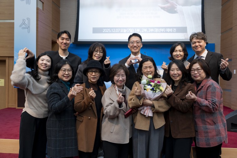 YTo1ODp7czo4OiJGaWxlTmFtZSI7czo0MDoiNTgxOWU3MWMtNGMwMC00YTBlLTgwY2UtOTliNzhlMTVjNzQxLmpwZyI7czoxMjoiRmlsZURhdGVUaW1lIjtpOjE3NjUxNjU5Mzc7czo4OiJGaWxlU2l6ZSI7aToyNDg0NTc1O3M6ODoiRmlsZVR5cGUiO2k6MjtzOjg6Ik1pbWVUeXBlIjtzOjEwOiJpbWFnZS9qcGVnIjtzOjEzOiJTZWN0aW9uc0ZvdW5kIjtzOjMwOiJBTllfVEFHLCBJRkQwLCBUSFVNQk5BSUwsIEVYSUYiO3M6ODoiQ09NUFVURUQiO2E6OTp7czo0OiJodG1sIjtzOjI2OiJ3aWR0aD0iMjQ0OSIgaGVpZ2h0PSIxNjMzIiI7czo2OiJIZWlnaHQiO2k6MTYzMztzOjU6IldpZHRoIjtpOjI0NDk7czo3OiJJc0NvbG9yIjtpOjE7czoxNzoiQnl0ZU9yZGVyTW90b3JvbGEiO2k6MDtzOjE1OiJBcGVydHVyZUZOdW1iZXIiO3M6NToiZi8zLjIiO3M6OToiQ29weXJpZ2h0IjtzOjQ6IllBQkMiO3M6MTg6IlRodW1ibmFpbC5GaWxlVHlwZSI7aToyO3M6MTg6IlRodW1ibmFpbC5NaW1lVHlwZSI7czoxMDoiaW1hZ2UvanBlZyI7fXM6NDoiTWFrZSI7czo0OiJTT05ZIjtzOjU6Ik1vZGVsIjtzOjg6IklMQ0UtN000IjtzOjExOiJYUmVzb2x1dGlvbiI7czo1OiIyNDAvMSI7czoxMToiWVJlc29sdXRpb24iO3M6NToiMjQwLzEiO3M6MTQ6IlJlc29sdXRpb25Vbml0IjtpOjI7czo4OiJTb2Z0d2FyZSI7czo1MjoiQWRvYmUgUGhvdG9zaG9wIExpZ2h0cm9vbSBDbGFzc2ljIDE0LjEuMSAoTWFjaW50b3NoKSI7czo4OiJEYXRlVGltZSI7czoxOToiMjAyNToxMjowOCAwMTowNzo1NSI7czo2OiJBcnRpc3QiO3M6NzoiWUFCQ19TRyI7czo5OiJDb3B5cmlnaHQiO3M6NDoiWUFCQyI7czoxNjoiRXhpZl9JRkRfUG9pbnRlciI7aToyNTQ7czo5OiJUSFVNQk5BSUwiO2E6Njp7czoxMToiQ29tcHJlc3Npb24iO2k6NjtzOjExOiJYUmVzb2x1dGlvbiI7czo0OiI3Mi8xIjtzOjExOiJZUmVzb2x1dGlvbiI7czo0OiI3Mi8xIjtzOjE0OiJSZXNvbHV0aW9uVW5pdCI7aToyO3M6MjE6IkpQRUdJbnRlcmNoYW5nZUZvcm1hdCI7aToxMDQwO3M6Mjc6IkpQRUdJbnRlcmNoYW5nZUZvcm1hdExlbmd0aCI7aToxNTkxNjt9czoxMjoiRXhwb3N1cmVUaW1lIjtzOjU6IjEvMjUwIjtzOjc6IkZOdW1iZXIiO3M6NToiMzIvMTAiO3M6MTU6IkV4cG9zdXJlUHJvZ3JhbSI7aToxO3M6MTU6IklTT1NwZWVkUmF0aW5ncyI7aTo2NDA7czoxOToiVW5kZWZpbmVkVGFnOjB4ODgzMCI7aToyO3M6MTk6IlVuZGVmaW5lZFRhZzoweDg4MzIiO2k6NjQwO3M6MTE6IkV4aWZWZXJzaW9uIjtzOjQ6IjAyMzIiO3M6MTY6IkRhdGVUaW1lT3JpZ2luYWwiO3M6MTk6IjIwMjU6MTI6MDcgMTI6NDg6NDQiO3M6MTc6IkRhdGVUaW1lRGlnaXRpemVkIjtzOjE5OiIyMDI1OjEyOjA3IDEyOjQ4OjQ0IjtzOjE5OiJVbmRlZmluZWRUYWc6MHg5MDEwIjtzOjY6IiswOTowMCI7czoxOToiVW5kZWZpbmVkVGFnOjB4OTAxMSI7czo2OiIrMDk6MDAiO3M6MTk6IlVuZGVmaW5lZFRhZzoweDkwMTIiO3M6NjoiKzA5OjAwIjtzOjE3OiJTaHV0dGVyU3BlZWRWYWx1ZSI7czoxNToiNzk2NTc4NC8xMDAwMDAwIjtzOjEzOiJBcGVydHVyZVZhbHVlIjtzOjE1OiIzMzU2MTQ0LzEwMDAwMDAiO3M6MTU6IkJyaWdodG5lc3NWYWx1ZSI7czo5OiI1ODU0LzI1NjAiO3M6MTc6IkV4cG9zdXJlQmlhc1ZhbHVlIjtzOjQ6IjAvMTAiO3M6MTY6Ik1heEFwZXJ0dXJlVmFsdWUiO3M6NzoiNzYwLzI1NiI7czoxMjoiTWV0ZXJpbmdNb2RlIjtpOjU7czoxMToiTGlnaHRTb3VyY2UiO2k6MDtzOjU6IkZsYXNoIjtpOjEzO3M6MTE6IkZvY2FsTGVuZ3RoIjtzOjY6IjMxMC8xMCI7czoxODoiU3ViU2VjVGltZU9yaWdpbmFsIjtzOjM6IjE0NiI7czoxOToiU3ViU2VjVGltZURpZ2l0aXplZCI7czozOiIxNDYiO3M6MTA6IkNvbG9yU3BhY2UiO2k6NjU1MzU7czoyMToiRm9jYWxQbGFuZVhSZXNvbHV0aW9uIjtzOjE0OiI2NDQ0OTMzOS8zMjc2OCI7czoyMToiRm9jYWxQbGFuZVlSZXNvbHV0aW9uIjtzOjE0OiI2NDQ0OTMzOS8zMjc2OCI7czoyNDoiRm9jYWxQbGFuZVJlc29sdXRpb25Vbml0IjtpOjM7czoxMDoiRmlsZVNvdXJjZSI7czoxOiIDIjtzOjk6IlNjZW5lVHlwZSI7czoxOiIBIjtzOjE0OiJDdXN0b21SZW5kZXJlZCI7aTowO3M6MTI6IkV4cG9zdXJlTW9kZSI7aToxO3M6MTI6IldoaXRlQmFsYW5jZSI7aToxO3M6MTY6IkRpZ2l0YWxab29tUmF0aW8iO3M6NToiMTYvMTYiO3M6MjE6IkZvY2FsTGVuZ3RoSW4zNW1tRmlsbSI7aTozMTtzOjE2OiJTY2VuZUNhcHR1cmVUeXBlIjtpOjA7czo4OiJDb250cmFzdCI7aTowO3M6MTA6IlNhdHVyYXRpb24iO2k6MDtzOjk6IlNoYXJwbmVzcyI7aTowO3M6MTk6IlVuZGVmaW5lZFRhZzoweEE0MzIiO2E6NDp7aTowO3M6NjoiMjQwLzEwIjtpOjE7czo2OiI3MDAvMTAiO2k6MjtzOjU6IjI4LzEwIjtpOjM7czo1OiIyOC8xMCI7fXM6MTk6IlVuZGVmaW5lZFRhZzoweEE0MzQiO3M6MjE6IkZFIDI0LTcwbW0gRjIuOCBHTSBJSSI7fQ==