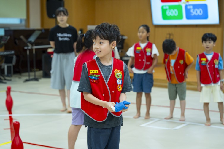 YTo1ODp7czo4OiJGaWxlTmFtZSI7czo0MDoiNTk3YmVhNzgtMDJkMC00ZGFlLWJiYzAtM2RlNzAyN2U4NTgxLmpwZyI7czoxMjoiRmlsZURhdGVUaW1lIjtpOjE3NTc4MjAxNzQ7czo4OiJGaWxlU2l6ZSI7aToxMjM3MDc2O3M6ODoiRmlsZVR5cGUiO2k6MjtzOjg6Ik1pbWVUeXBlIjtzOjEwOiJpbWFnZS9qcGVnIjtzOjEzOiJTZWN0aW9uc0ZvdW5kIjtzOjMwOiJBTllfVEFHLCBJRkQwLCBUSFVNQk5BSUwsIEVYSUYiO3M6ODoiQ09NUFVURUQiO2E6OTp7czo0OiJodG1sIjtzOjI2OiJ3aWR0aD0iMTc1MiIgaGVpZ2h0PSIxMTY4IiI7czo2OiJIZWlnaHQiO2k6MTE2ODtzOjU6IldpZHRoIjtpOjE3NTI7czo3OiJJc0NvbG9yIjtpOjE7czoxNzoiQnl0ZU9yZGVyTW90b3JvbGEiO2k6MDtzOjE1OiJBcGVydHVyZUZOdW1iZXIiO3M6NToiZi8yLjgiO3M6OToiQ29weXJpZ2h0IjtzOjQ6IllBQkMiO3M6MTg6IlRodW1ibmFpbC5GaWxlVHlwZSI7aToyO3M6MTg6IlRodW1ibmFpbC5NaW1lVHlwZSI7czoxMDoiaW1hZ2UvanBlZyI7fXM6NDoiTWFrZSI7czo0OiJTT05ZIjtzOjU6Ik1vZGVsIjtzOjg6IklMQ0UtN000IjtzOjExOiJYUmVzb2x1dGlvbiI7czo1OiIyNDAvMSI7czoxMToiWVJlc29sdXRpb24iO3M6NToiMjQwLzEiO3M6MTQ6IlJlc29sdXRpb25Vbml0IjtpOjI7czo4OiJTb2Z0d2FyZSI7czo1MjoiQWRvYmUgUGhvdG9zaG9wIExpZ2h0cm9vbSBDbGFzc2ljIDE0LjUuMSAoTWFjaW50b3NoKSI7czo4OiJEYXRlVGltZSI7czoxOToiMjAyNTowOToxNCAxMjoyMDo0NyI7czo2OiJBcnRpc3QiO3M6NzoiWUFCQ19TRyI7czo5OiJDb3B5cmlnaHQiO3M6NDoiWUFCQyI7czoxNjoiRXhpZl9JRkRfUG9pbnRlciI7aToyNTQ7czo5OiJUSFVNQk5BSUwiO2E6Njp7czoxMToiQ29tcHJlc3Npb24iO2k6NjtzOjExOiJYUmVzb2x1dGlvbiI7czo0OiI3Mi8xIjtzOjExOiJZUmVzb2x1dGlvbiI7czo0OiI3Mi8xIjtzOjE0OiJSZXNvbHV0aW9uVW5pdCI7aToyO3M6MjE6IkpQRUdJbnRlcmNoYW5nZUZvcm1hdCI7aToxMDQwO3M6Mjc6IkpQRUdJbnRlcmNoYW5nZUZvcm1hdExlbmd0aCI7aToxNzM4Nzt9czoxMjoiRXhwb3N1cmVUaW1lIjtzOjU6IjEvMjUwIjtzOjc6IkZOdW1iZXIiO3M6NToiMjgvMTAiO3M6MTU6IkV4cG9zdXJlUHJvZ3JhbSI7aToxO3M6MTU6IklTT1NwZWVkUmF0aW5ncyI7aTo0MDA7czoxOToiVW5kZWZpbmVkVGFnOjB4ODgzMCI7aToyO3M6MTk6IlVuZGVmaW5lZFRhZzoweDg4MzIiO2k6NDAwO3M6MTE6IkV4aWZWZXJzaW9uIjtzOjQ6IjAyMzIiO3M6MTY6IkRhdGVUaW1lT3JpZ2luYWwiO3M6MTk6IjIwMjU6MDk6MTMgMTA6MjQ6NTkiO3M6MTc6IkRhdGVUaW1lRGlnaXRpemVkIjtzOjE5OiIyMDI1OjA5OjEzIDEwOjI0OjU5IjtzOjE5OiJVbmRlZmluZWRUYWc6MHg5MDEwIjtzOjY6IiswOTowMCI7czoxOToiVW5kZWZpbmVkVGFnOjB4OTAxMSI7czo2OiIrMDk6MDAiO3M6MTk6IlVuZGVmaW5lZFRhZzoweDkwMTIiO3M6NjoiKzA5OjAwIjtzOjE3OiJTaHV0dGVyU3BlZWRWYWx1ZSI7czoxNToiNzk2NTc4NC8xMDAwMDAwIjtzOjEzOiJBcGVydHVyZVZhbHVlIjtzOjE1OiIyOTcwODU0LzEwMDAwMDAiO3M6MTU6IkJyaWdodG5lc3NWYWx1ZSI7czo5OiI3NDU0LzI1NjAiO3M6MTc6IkV4cG9zdXJlQmlhc1ZhbHVlIjtzOjQ6IjAvMTAiO3M6MTY6Ik1heEFwZXJ0dXJlVmFsdWUiO3M6NzoiNzYwLzI1NiI7czoxMjoiTWV0ZXJpbmdNb2RlIjtpOjU7czoxMToiTGlnaHRTb3VyY2UiO2k6MDtzOjU6IkZsYXNoIjtpOjEzO3M6MTE6IkZvY2FsTGVuZ3RoIjtzOjY6IjcwMC8xMCI7czoxODoiU3ViU2VjVGltZU9yaWdpbmFsIjtzOjM6IjY5MSI7czoxOToiU3ViU2VjVGltZURpZ2l0aXplZCI7czozOiI2OTEiO3M6MTA6IkNvbG9yU3BhY2UiO2k6NjU1MzU7czoyMToiRm9jYWxQbGFuZVhSZXNvbHV0aW9uIjtzOjE0OiI2NDQ0OTMzOS8zMjc2OCI7czoyMToiRm9jYWxQbGFuZVlSZXNvbHV0aW9uIjtzOjE0OiI2NDQ0OTMzOS8zMjc2OCI7czoyNDoiRm9jYWxQbGFuZVJlc29sdXRpb25Vbml0IjtpOjM7czoxMDoiRmlsZVNvdXJjZSI7czoxOiIDIjtzOjk6IlNjZW5lVHlwZSI7czoxOiIBIjtzOjE0OiJDdXN0b21SZW5kZXJlZCI7aTowO3M6MTI6IkV4cG9zdXJlTW9kZSI7aToxO3M6MTI6IldoaXRlQmFsYW5jZSI7aToxO3M6MTY6IkRpZ2l0YWxab29tUmF0aW8iO3M6NToiMTYvMTYiO3M6MjE6IkZvY2FsTGVuZ3RoSW4zNW1tRmlsbSI7aTo3MDtzOjE2OiJTY2VuZUNhcHR1cmVUeXBlIjtpOjA7czo4OiJDb250cmFzdCI7aTowO3M6MTA6IlNhdHVyYXRpb24iO2k6MDtzOjk6IlNoYXJwbmVzcyI7aTowO3M6MTk6IlVuZGVmaW5lZFRhZzoweEE0MzIiO2E6NDp7aTowO3M6NjoiMjQwLzEwIjtpOjE7czo2OiI3MDAvMTAiO2k6MjtzOjU6IjI4LzEwIjtpOjM7czo1OiIyOC8xMCI7fXM6MTk6IlVuZGVmaW5lZFRhZzoweEE0MzQiO3M6MjE6IkZFIDI0LTcwbW0gRjIuOCBHTSBJSSI7fQ==