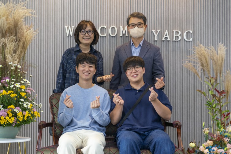 YTo1NDp7czo4OiJGaWxlTmFtZSI7czo0MDoiNWFmNzA1MWYtZmM3Yy00ZTEwLTkxYzAtODc5OTMyZTdhYmI4LmpwZyI7czoxMjoiRmlsZURhdGVUaW1lIjtpOjE3NjIyNDU1Njc7czo4OiJGaWxlU2l6ZSI7aToxNDMzMzUwO3M6ODoiRmlsZVR5cGUiO2k6MjtzOjg6Ik1pbWVUeXBlIjtzOjEwOiJpbWFnZS9qcGVnIjtzOjEzOiJTZWN0aW9uc0ZvdW5kIjtzOjMwOiJBTllfVEFHLCBJRkQwLCBUSFVNQk5BSUwsIEVYSUYiO3M6ODoiQ09NUFVURUQiO2E6ODp7czo0OiJodG1sIjtzOjI2OiJ3aWR0aD0iMTUyNyIgaGVpZ2h0PSIxMDE5IiI7czo2OiJIZWlnaHQiO2k6MTAxOTtzOjU6IldpZHRoIjtpOjE1Mjc7czo3OiJJc0NvbG9yIjtpOjE7czoxNzoiQnl0ZU9yZGVyTW90b3JvbGEiO2k6MDtzOjE1OiJBcGVydHVyZUZOdW1iZXIiO3M6NToiZi8yLjgiO3M6MTg6IlRodW1ibmFpbC5GaWxlVHlwZSI7aToyO3M6MTg6IlRodW1ibmFpbC5NaW1lVHlwZSI7czoxMDoiaW1hZ2UvanBlZyI7fXM6NDoiTWFrZSI7czo0OiJTT05ZIjtzOjU6Ik1vZGVsIjtzOjk6IklMQ0UtN1JNMyI7czoxMToiWFJlc29sdXRpb24iO3M6NToiMjQwLzEiO3M6MTE6IllSZXNvbHV0aW9uIjtzOjU6IjI0MC8xIjtzOjE0OiJSZXNvbHV0aW9uVW5pdCI7aToyO3M6ODoiU29mdHdhcmUiO3M6NTA6IkFkb2JlIFBob3Rvc2hvcCBMaWdodHJvb20gQ2xhc3NpYyAxNS4wIChNYWNpbnRvc2gpIjtzOjg6IkRhdGVUaW1lIjtzOjE5OiIyMDI1OjExOjA0IDE0OjA3OjEzIjtzOjE2OiJFeGlmX0lGRF9Qb2ludGVyIjtpOjIxNDtzOjk6IlRIVU1CTkFJTCI7YTo2OntzOjExOiJDb21wcmVzc2lvbiI7aTo2O3M6MTE6IlhSZXNvbHV0aW9uIjtzOjQ6IjcyLzEiO3M6MTE6IllSZXNvbHV0aW9uIjtzOjQ6IjcyLzEiO3M6MTQ6IlJlc29sdXRpb25Vbml0IjtpOjI7czoyMToiSlBFR0ludGVyY2hhbmdlRm9ybWF0IjtpOjk3NjtzOjI3OiJKUEVHSW50ZXJjaGFuZ2VGb3JtYXRMZW5ndGgiO2k6MTgzMzA7fXM6MTI6IkV4cG9zdXJlVGltZSI7czo1OiIxLzIwMCI7czo3OiJGTnVtYmVyIjtzOjU6IjI4LzEwIjtzOjE1OiJFeHBvc3VyZVByb2dyYW0iO2k6MTtzOjE1OiJJU09TcGVlZFJhdGluZ3MiO2k6NjQwO3M6MTk6IlVuZGVmaW5lZFRhZzoweDg4MzAiO2k6MjtzOjE5OiJVbmRlZmluZWRUYWc6MHg4ODMyIjtpOjY0MDtzOjExOiJFeGlmVmVyc2lvbiI7czo0OiIwMjMxIjtzOjE2OiJEYXRlVGltZU9yaWdpbmFsIjtzOjE5OiIyMDI1OjEwOjI2IDExOjI1OjA3IjtzOjE3OiJEYXRlVGltZURpZ2l0aXplZCI7czoxOToiMjAyNToxMDoyNiAxMToyNTowNyI7czoxOToiVW5kZWZpbmVkVGFnOjB4OTAxMCI7czo2OiIrMDk6MDAiO3M6MTk6IlVuZGVmaW5lZFRhZzoweDkwMTEiO3M6NjoiKzA5OjAwIjtzOjE5OiJVbmRlZmluZWRUYWc6MHg5MDEyIjtzOjY6IiswOTowMCI7czoxNzoiU2h1dHRlclNwZWVkVmFsdWUiO3M6MTU6Ijc2NDM4NTYvMTAwMDAwMCI7czoxMzoiQXBlcnR1cmVWYWx1ZSI7czoxNToiMjk3MDg1NC8xMDAwMDAwIjtzOjE1OiJCcmlnaHRuZXNzVmFsdWUiO3M6OToiNjgyNC8yNTYwIjtzOjE3OiJFeHBvc3VyZUJpYXNWYWx1ZSI7czo0OiIwLzEwIjtzOjE2OiJNYXhBcGVydHVyZVZhbHVlIjtzOjc6Ijc2MC8yNTYiO3M6MTI6Ik1ldGVyaW5nTW9kZSI7aTo1O3M6MTE6IkxpZ2h0U291cmNlIjtpOjA7czo1OiJGbGFzaCI7aToxMztzOjExOiJGb2NhbExlbmd0aCI7czo2OiI0OTAvMTAiO3M6MTA6IkNvbG9yU3BhY2UiO2k6NjU1MzU7czoyMToiRm9jYWxQbGFuZVhSZXNvbHV0aW9uIjtzOjE0OiI3MDkyNDEzNC8zMjc2OCI7czoyMToiRm9jYWxQbGFuZVlSZXNvbHV0aW9uIjtzOjE0OiI3MDkyNDEzNC8zMjc2OCI7czoyNDoiRm9jYWxQbGFuZVJlc29sdXRpb25Vbml0IjtpOjM7czoxMDoiRmlsZVNvdXJjZSI7czoxOiIDIjtzOjk6IlNjZW5lVHlwZSI7czoxOiIBIjtzOjE0OiJDdXN0b21SZW5kZXJlZCI7aTowO3M6MTI6IkV4cG9zdXJlTW9kZSI7aToxO3M6MTI6IldoaXRlQmFsYW5jZSI7aTowO3M6MTY6IkRpZ2l0YWxab29tUmF0aW8iO3M6NToiMTYvMTYiO3M6MjE6IkZvY2FsTGVuZ3RoSW4zNW1tRmlsbSI7aTo0OTtzOjE2OiJTY2VuZUNhcHR1cmVUeXBlIjtpOjA7czo4OiJDb250cmFzdCI7aTowO3M6MTA6IlNhdHVyYXRpb24iO2k6MDtzOjk6IlNoYXJwbmVzcyI7aTowO3M6MTk6IlVuZGVmaW5lZFRhZzoweEE0MzIiO2E6NDp7aTowO3M6NjoiMjQwLzEwIjtpOjE7czo2OiI3MDAvMTAiO2k6MjtzOjU6IjI4LzEwIjtpOjM7czo1OiIyOC8xMCI7fXM6MTk6IlVuZGVmaW5lZFRhZzoweEE0MzQiO3M6MjE6IkZFIDI0LTcwbW0gRjIuOCBHTSBJSSI7fQ==