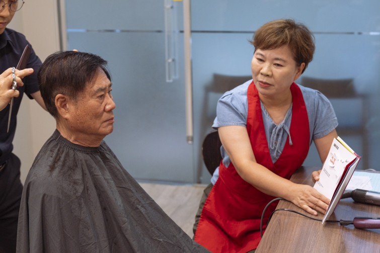 YTo1ODp7czo4OiJGaWxlTmFtZSI7czo0MDoiNjE4NTgzMzQtZmIwMi00ZjA0LTkxZGEtNTEwYzBjZTBiZTk5LmpwZyI7czoxMjoiRmlsZURhdGVUaW1lIjtpOjE3NTI3Mzg5OTM7czo4OiJGaWxlU2l6ZSI7aTo1OTgxNTI7czo4OiJGaWxlVHlwZSI7aToyO3M6ODoiTWltZVR5cGUiO3M6MTA6ImltYWdlL2pwZWciO3M6MTM6IlNlY3Rpb25zRm91bmQiO3M6MzA6IkFOWV9UQUcsIElGRDAsIFRIVU1CTkFJTCwgRVhJRiI7czo4OiJDT01QVVRFRCI7YTo5OntzOjQ6Imh0bWwiO3M6MjU6IndpZHRoPSIxMTUyIiBoZWlnaHQ9Ijc2OCIiO3M6NjoiSGVpZ2h0IjtpOjc2ODtzOjU6IldpZHRoIjtpOjExNTI7czo3OiJJc0NvbG9yIjtpOjE7czoxNzoiQnl0ZU9yZGVyTW90b3JvbGEiO2k6MDtzOjE1OiJBcGVydHVyZUZOdW1iZXIiO3M6NToiZi8yLjgiO3M6OToiQ29weXJpZ2h0IjtzOjQ6IllBQkMiO3M6MTg6IlRodW1ibmFpbC5GaWxlVHlwZSI7aToyO3M6MTg6IlRodW1ibmFpbC5NaW1lVHlwZSI7czoxMDoiaW1hZ2UvanBlZyI7fXM6NDoiTWFrZSI7czo0OiJTT05ZIjtzOjU6Ik1vZGVsIjtzOjg6IklMQ0UtN000IjtzOjExOiJYUmVzb2x1dGlvbiI7czo1OiIyNDAvMSI7czoxMToiWVJlc29sdXRpb24iO3M6NToiMjQwLzEiO3M6MTQ6IlJlc29sdXRpb25Vbml0IjtpOjI7czo4OiJTb2Z0d2FyZSI7czo1MDoiQWRvYmUgUGhvdG9zaG9wIExpZ2h0cm9vbSBDbGFzc2ljIDE0LjQgKE1hY2ludG9zaCkiO3M6ODoiRGF0ZVRpbWUiO3M6MTk6IjIwMjU6MDc6MTcgMTY6NTE6MjQiO3M6NjoiQXJ0aXN0IjtzOjc6IllBQkNfU0ciO3M6OToiQ29weXJpZ2h0IjtzOjQ6IllBQkMiO3M6MTY6IkV4aWZfSUZEX1BvaW50ZXIiO2k6MjUyO3M6OToiVEhVTUJOQUlMIjthOjY6e3M6MTE6IkNvbXByZXNzaW9uIjtpOjY7czoxMToiWFJlc29sdXRpb24iO3M6NDoiNzIvMSI7czoxMToiWVJlc29sdXRpb24iO3M6NDoiNzIvMSI7czoxNDoiUmVzb2x1dGlvblVuaXQiO2k6MjtzOjIxOiJKUEVHSW50ZXJjaGFuZ2VGb3JtYXQiO2k6MTAzODtzOjI3OiJKUEVHSW50ZXJjaGFuZ2VGb3JtYXRMZW5ndGgiO2k6MTM1ODY7fXM6MTI6IkV4cG9zdXJlVGltZSI7czo1OiIxLzIwMCI7czo3OiJGTnVtYmVyIjtzOjU6IjI4LzEwIjtzOjE1OiJFeHBvc3VyZVByb2dyYW0iO2k6MTtzOjE1OiJJU09TcGVlZFJhdGluZ3MiO2k6MzIwO3M6MTk6IlVuZGVmaW5lZFRhZzoweDg4MzAiO2k6MjtzOjE5OiJVbmRlZmluZWRUYWc6MHg4ODMyIjtpOjMyMDtzOjExOiJFeGlmVmVyc2lvbiI7czo0OiIwMjMyIjtzOjE2OiJEYXRlVGltZU9yaWdpbmFsIjtzOjE5OiIyMDI1OjA3OjE3IDEwOjE4OjA2IjtzOjE3OiJEYXRlVGltZURpZ2l0aXplZCI7czoxOToiMjAyNTowNzoxNyAxMDoxODowNiI7czoxOToiVW5kZWZpbmVkVGFnOjB4OTAxMCI7czo2OiIrMDk6MDAiO3M6MTk6IlVuZGVmaW5lZFRhZzoweDkwMTEiO3M6NjoiKzA5OjAwIjtzOjE5OiJVbmRlZmluZWRUYWc6MHg5MDEyIjtzOjY6IiswOTowMCI7czoxNzoiU2h1dHRlclNwZWVkVmFsdWUiO3M6MTU6Ijc2NDM4NTYvMTAwMDAwMCI7czoxMzoiQXBlcnR1cmVWYWx1ZSI7czoxNToiMjk3MDg1NC8xMDAwMDAwIjtzOjE1OiJCcmlnaHRuZXNzVmFsdWUiO3M6OToiNDY1NC8yNTYwIjtzOjE3OiJFeHBvc3VyZUJpYXNWYWx1ZSI7czo0OiIwLzEwIjtzOjE2OiJNYXhBcGVydHVyZVZhbHVlIjtzOjc6Ijc2MC8yNTYiO3M6MTI6Ik1ldGVyaW5nTW9kZSI7aTo1O3M6MTE6IkxpZ2h0U291cmNlIjtpOjA7czo1OiJGbGFzaCI7aToxNjtzOjExOiJGb2NhbExlbmd0aCI7czo2OiI0MzAvMTAiO3M6MTg6IlN1YlNlY1RpbWVPcmlnaW5hbCI7czozOiI0OTYiO3M6MTk6IlN1YlNlY1RpbWVEaWdpdGl6ZWQiO3M6MzoiNDk2IjtzOjEwOiJDb2xvclNwYWNlIjtpOjY1NTM1O3M6MjE6IkZvY2FsUGxhbmVYUmVzb2x1dGlvbiI7czoxNDoiNjQ0NDkzMzkvMzI3NjgiO3M6MjE6IkZvY2FsUGxhbmVZUmVzb2x1dGlvbiI7czoxNDoiNjQ0NDkzMzkvMzI3NjgiO3M6MjQ6IkZvY2FsUGxhbmVSZXNvbHV0aW9uVW5pdCI7aTozO3M6MTA6IkZpbGVTb3VyY2UiO3M6MToiAyI7czo5OiJTY2VuZVR5cGUiO3M6MToiASI7czoxNDoiQ3VzdG9tUmVuZGVyZWQiO2k6MDtzOjEyOiJFeHBvc3VyZU1vZGUiO2k6MTtzOjEyOiJXaGl0ZUJhbGFuY2UiO2k6MTtzOjE2OiJEaWdpdGFsWm9vbVJhdGlvIjtzOjU6IjE2LzE2IjtzOjIxOiJGb2NhbExlbmd0aEluMzVtbUZpbG0iO2k6NjQ7czoxNjoiU2NlbmVDYXB0dXJlVHlwZSI7aTowO3M6ODoiQ29udHJhc3QiO2k6MDtzOjEwOiJTYXR1cmF0aW9uIjtpOjA7czo5OiJTaGFycG5lc3MiO2k6MDtzOjE5OiJVbmRlZmluZWRUYWc6MHhBNDMyIjthOjQ6e2k6MDtzOjY6IjI0MC8xMCI7aToxO3M6NjoiNzAwLzEwIjtpOjI7czo1OiIyOC8xMCI7aTozO3M6NToiMjgvMTAiO31zOjE5OiJVbmRlZmluZWRUYWc6MHhBNDM0IjtzOjIxOiJGRSAyNC03MG1tIEYyLjggR00gSUkiO30=