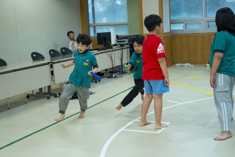 YTo1ODp7czo4OiJGaWxlTmFtZSI7czo0MDoiNjU0OTc4ZDgtOTg0OS00NTcyLTlhZDItODVkZGFiNTRmYmY5LmpwZyI7czoxMjoiRmlsZURhdGVUaW1lIjtpOjE3NTc4MjAxNzk7czo4OiJGaWxlU2l6ZSI7aTo1OTU4NDc7czo4OiJGaWxlVHlwZSI7aToyO3M6ODoiTWltZVR5cGUiO3M6MTA6ImltYWdlL2pwZWciO3M6MTM6IlNlY3Rpb25zRm91bmQiO3M6MzA6IkFOWV9UQUcsIElGRDAsIFRIVU1CTkFJTCwgRVhJRiI7czo4OiJDT01QVVRFRCI7YTo5OntzOjQ6Imh0bWwiO3M6MjU6IndpZHRoPSIxMTUyIiBoZWlnaHQ9Ijc2OCIiO3M6NjoiSGVpZ2h0IjtpOjc2ODtzOjU6IldpZHRoIjtpOjExNTI7czo3OiJJc0NvbG9yIjtpOjE7czoxNzoiQnl0ZU9yZGVyTW90b3JvbGEiO2k6MDtzOjE1OiJBcGVydHVyZUZOdW1iZXIiO3M6NToiZi8yLjgiO3M6OToiQ29weXJpZ2h0IjtzOjQ6IllBQkMiO3M6MTg6IlRodW1ibmFpbC5GaWxlVHlwZSI7aToyO3M6MTg6IlRodW1ibmFpbC5NaW1lVHlwZSI7czoxMDoiaW1hZ2UvanBlZyI7fXM6NDoiTWFrZSI7czo0OiJTT05ZIjtzOjU6Ik1vZGVsIjtzOjg6IklMQ0UtN000IjtzOjExOiJYUmVzb2x1dGlvbiI7czo1OiIyNDAvMSI7czoxMToiWVJlc29sdXRpb24iO3M6NToiMjQwLzEiO3M6MTQ6IlJlc29sdXRpb25Vbml0IjtpOjI7czo4OiJTb2Z0d2FyZSI7czo1MjoiQWRvYmUgUGhvdG9zaG9wIExpZ2h0cm9vbSBDbGFzc2ljIDE0LjUuMSAoTWFjaW50b3NoKSI7czo4OiJEYXRlVGltZSI7czoxOToiMjAyNTowOToxNCAxMjoyMTowOCI7czo2OiJBcnRpc3QiO3M6NzoiWUFCQ19TRyI7czo5OiJDb3B5cmlnaHQiO3M6NDoiWUFCQyI7czoxNjoiRXhpZl9JRkRfUG9pbnRlciI7aToyNTQ7czo5OiJUSFVNQk5BSUwiO2E6Njp7czoxMToiQ29tcHJlc3Npb24iO2k6NjtzOjExOiJYUmVzb2x1dGlvbiI7czo0OiI3Mi8xIjtzOjExOiJZUmVzb2x1dGlvbiI7czo0OiI3Mi8xIjtzOjE0OiJSZXNvbHV0aW9uVW5pdCI7aToyO3M6MjE6IkpQRUdJbnRlcmNoYW5nZUZvcm1hdCI7aToxMDQwO3M6Mjc6IkpQRUdJbnRlcmNoYW5nZUZvcm1hdExlbmd0aCI7aToxNDE2NTt9czoxMjoiRXhwb3N1cmVUaW1lIjtzOjU6IjEvMzIwIjtzOjc6IkZOdW1iZXIiO3M6NToiMjgvMTAiO3M6MTU6IkV4cG9zdXJlUHJvZ3JhbSI7aToxO3M6MTU6IklTT1NwZWVkUmF0aW5ncyI7aTo1MDA7czoxOToiVW5kZWZpbmVkVGFnOjB4ODgzMCI7aToyO3M6MTk6IlVuZGVmaW5lZFRhZzoweDg4MzIiO2k6NTAwO3M6MTE6IkV4aWZWZXJzaW9uIjtzOjQ6IjAyMzIiO3M6MTY6IkRhdGVUaW1lT3JpZ2luYWwiO3M6MTk6IjIwMjU6MDk6MTMgMTA6NTM6MjYiO3M6MTc6IkRhdGVUaW1lRGlnaXRpemVkIjtzOjE5OiIyMDI1OjA5OjEzIDEwOjUzOjI2IjtzOjE5OiJVbmRlZmluZWRUYWc6MHg5MDEwIjtzOjY6IiswOTowMCI7czoxOToiVW5kZWZpbmVkVGFnOjB4OTAxMSI7czo2OiIrMDk6MDAiO3M6MTk6IlVuZGVmaW5lZFRhZzoweDkwMTIiO3M6NjoiKzA5OjAwIjtzOjE3OiJTaHV0dGVyU3BlZWRWYWx1ZSI7czoxNToiODMyMTkyOC8xMDAwMDAwIjtzOjEzOiJBcGVydHVyZVZhbHVlIjtzOjE1OiIyOTcwODU0LzEwMDAwMDAiO3M6MTU6IkJyaWdodG5lc3NWYWx1ZSI7czo5OiI5MjQ0LzI1NjAiO3M6MTc6IkV4cG9zdXJlQmlhc1ZhbHVlIjtzOjQ6IjAvMTAiO3M6MTY6Ik1heEFwZXJ0dXJlVmFsdWUiO3M6NzoiNzYwLzI1NiI7czoxMjoiTWV0ZXJpbmdNb2RlIjtpOjU7czoxMToiTGlnaHRTb3VyY2UiO2k6MDtzOjU6IkZsYXNoIjtpOjEzO3M6MTE6IkZvY2FsTGVuZ3RoIjtzOjY6IjM0MC8xMCI7czoxODoiU3ViU2VjVGltZU9yaWdpbmFsIjtzOjM6IjQ2MiI7czoxOToiU3ViU2VjVGltZURpZ2l0aXplZCI7czozOiI0NjIiO3M6MTA6IkNvbG9yU3BhY2UiO2k6NjU1MzU7czoyMToiRm9jYWxQbGFuZVhSZXNvbHV0aW9uIjtzOjE0OiI2NDQ0OTMzOS8zMjc2OCI7czoyMToiRm9jYWxQbGFuZVlSZXNvbHV0aW9uIjtzOjE0OiI2NDQ0OTMzOS8zMjc2OCI7czoyNDoiRm9jYWxQbGFuZVJlc29sdXRpb25Vbml0IjtpOjM7czoxMDoiRmlsZVNvdXJjZSI7czoxOiIDIjtzOjk6IlNjZW5lVHlwZSI7czoxOiIBIjtzOjE0OiJDdXN0b21SZW5kZXJlZCI7aTowO3M6MTI6IkV4cG9zdXJlTW9kZSI7aToxO3M6MTI6IldoaXRlQmFsYW5jZSI7aToxO3M6MTY6IkRpZ2l0YWxab29tUmF0aW8iO3M6NToiMTYvMTYiO3M6MjE6IkZvY2FsTGVuZ3RoSW4zNW1tRmlsbSI7aTo1MTtzOjE2OiJTY2VuZUNhcHR1cmVUeXBlIjtpOjA7czo4OiJDb250cmFzdCI7aTowO3M6MTA6IlNhdHVyYXRpb24iO2k6MDtzOjk6IlNoYXJwbmVzcyI7aTowO3M6MTk6IlVuZGVmaW5lZFRhZzoweEE0MzIiO2E6NDp7aTowO3M6NjoiMjQwLzEwIjtpOjE7czo2OiI3MDAvMTAiO2k6MjtzOjU6IjI4LzEwIjtpOjM7czo1OiIyOC8xMCI7fXM6MTk6IlVuZGVmaW5lZFRhZzoweEE0MzQiO3M6MjE6IkZFIDI0LTcwbW0gRjIuOCBHTSBJSSI7fQ==