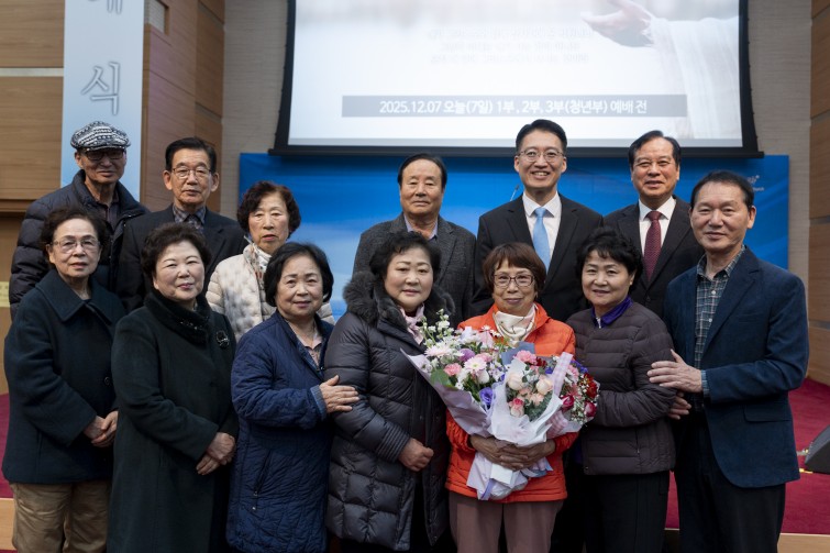 YTo1ODp7czo4OiJGaWxlTmFtZSI7czo0MDoiNmEyZDRiZDUtNzllOS00NzQwLThlOWMtZjAyNzBhYTQwYzczLmpwZyI7czoxMjoiRmlsZURhdGVUaW1lIjtpOjE3NjUxNjYxNjE7czo4OiJGaWxlU2l6ZSI7aToyMjE4NjA5O3M6ODoiRmlsZVR5cGUiO2k6MjtzOjg6Ik1pbWVUeXBlIjtzOjEwOiJpbWFnZS9qcGVnIjtzOjEzOiJTZWN0aW9uc0ZvdW5kIjtzOjMwOiJBTllfVEFHLCBJRkQwLCBUSFVNQk5BSUwsIEVYSUYiO3M6ODoiQ09NUFVURUQiO2E6OTp7czo0OiJodG1sIjtzOjI2OiJ3aWR0aD0iMjMxMyIgaGVpZ2h0PSIxNTQyIiI7czo2OiJIZWlnaHQiO2k6MTU0MjtzOjU6IldpZHRoIjtpOjIzMTM7czo3OiJJc0NvbG9yIjtpOjE7czoxNzoiQnl0ZU9yZGVyTW90b3JvbGEiO2k6MDtzOjE1OiJBcGVydHVyZUZOdW1iZXIiO3M6NToiZi8zLjIiO3M6OToiQ29weXJpZ2h0IjtzOjQ6IllBQkMiO3M6MTg6IlRodW1ibmFpbC5GaWxlVHlwZSI7aToyO3M6MTg6IlRodW1ibmFpbC5NaW1lVHlwZSI7czoxMDoiaW1hZ2UvanBlZyI7fXM6NDoiTWFrZSI7czo0OiJTT05ZIjtzOjU6Ik1vZGVsIjtzOjg6IklMQ0UtN000IjtzOjExOiJYUmVzb2x1dGlvbiI7czo1OiIyNDAvMSI7czoxMToiWVJlc29sdXRpb24iO3M6NToiMjQwLzEiO3M6MTQ6IlJlc29sdXRpb25Vbml0IjtpOjI7czo4OiJTb2Z0d2FyZSI7czo1MjoiQWRvYmUgUGhvdG9zaG9wIExpZ2h0cm9vbSBDbGFzc2ljIDE0LjEuMSAoTWFjaW50b3NoKSI7czo4OiJEYXRlVGltZSI7czoxOToiMjAyNToxMjowOCAwMTowNzo1MiI7czo2OiJBcnRpc3QiO3M6NzoiWUFCQ19TRyI7czo5OiJDb3B5cmlnaHQiO3M6NDoiWUFCQyI7czoxNjoiRXhpZl9JRkRfUG9pbnRlciI7aToyNTQ7czo5OiJUSFVNQk5BSUwiO2E6Njp7czoxMToiQ29tcHJlc3Npb24iO2k6NjtzOjExOiJYUmVzb2x1dGlvbiI7czo0OiI3Mi8xIjtzOjExOiJZUmVzb2x1dGlvbiI7czo0OiI3Mi8xIjtzOjE0OiJSZXNvbHV0aW9uVW5pdCI7aToyO3M6MjE6IkpQRUdJbnRlcmNoYW5nZUZvcm1hdCI7aToxMDQwO3M6Mjc6IkpQRUdJbnRlcmNoYW5nZUZvcm1hdExlbmd0aCI7aToxNjI1Njt9czoxMjoiRXhwb3N1cmVUaW1lIjtzOjU6IjEvMjUwIjtzOjc6IkZOdW1iZXIiO3M6NToiMzIvMTAiO3M6MTU6IkV4cG9zdXJlUHJvZ3JhbSI7aToxO3M6MTU6IklTT1NwZWVkUmF0aW5ncyI7aTo2NDA7czoxOToiVW5kZWZpbmVkVGFnOjB4ODgzMCI7aToyO3M6MTk6IlVuZGVmaW5lZFRhZzoweDg4MzIiO2k6NjQwO3M6MTE6IkV4aWZWZXJzaW9uIjtzOjQ6IjAyMzIiO3M6MTY6IkRhdGVUaW1lT3JpZ2luYWwiO3M6MTk6IjIwMjU6MTI6MDcgMTI6NDc6MDUiO3M6MTc6IkRhdGVUaW1lRGlnaXRpemVkIjtzOjE5OiIyMDI1OjEyOjA3IDEyOjQ3OjA1IjtzOjE5OiJVbmRlZmluZWRUYWc6MHg5MDEwIjtzOjY6IiswOTowMCI7czoxOToiVW5kZWZpbmVkVGFnOjB4OTAxMSI7czo2OiIrMDk6MDAiO3M6MTk6IlVuZGVmaW5lZFRhZzoweDkwMTIiO3M6NjoiKzA5OjAwIjtzOjE3OiJTaHV0dGVyU3BlZWRWYWx1ZSI7czoxNToiNzk2NTc4NC8xMDAwMDAwIjtzOjEzOiJBcGVydHVyZVZhbHVlIjtzOjE1OiIzMzU2MTQ0LzEwMDAwMDAiO3M6MTU6IkJyaWdodG5lc3NWYWx1ZSI7czo5OiI1NTE0LzI1NjAiO3M6MTc6IkV4cG9zdXJlQmlhc1ZhbHVlIjtzOjQ6IjAvMTAiO3M6MTY6Ik1heEFwZXJ0dXJlVmFsdWUiO3M6NzoiNzYwLzI1NiI7czoxMjoiTWV0ZXJpbmdNb2RlIjtpOjU7czoxMToiTGlnaHRTb3VyY2UiO2k6MDtzOjU6IkZsYXNoIjtpOjEzO3M6MTE6IkZvY2FsTGVuZ3RoIjtzOjY6IjMxMC8xMCI7czoxODoiU3ViU2VjVGltZU9yaWdpbmFsIjtzOjM6IjgyNiI7czoxOToiU3ViU2VjVGltZURpZ2l0aXplZCI7czozOiI4MjYiO3M6MTA6IkNvbG9yU3BhY2UiO2k6NjU1MzU7czoyMToiRm9jYWxQbGFuZVhSZXNvbHV0aW9uIjtzOjE0OiI2NDQ0OTMzOS8zMjc2OCI7czoyMToiRm9jYWxQbGFuZVlSZXNvbHV0aW9uIjtzOjE0OiI2NDQ0OTMzOS8zMjc2OCI7czoyNDoiRm9jYWxQbGFuZVJlc29sdXRpb25Vbml0IjtpOjM7czoxMDoiRmlsZVNvdXJjZSI7czoxOiIDIjtzOjk6IlNjZW5lVHlwZSI7czoxOiIBIjtzOjE0OiJDdXN0b21SZW5kZXJlZCI7aTowO3M6MTI6IkV4cG9zdXJlTW9kZSI7aToxO3M6MTI6IldoaXRlQmFsYW5jZSI7aToxO3M6MTY6IkRpZ2l0YWxab29tUmF0aW8iO3M6NToiMTYvMTYiO3M6MjE6IkZvY2FsTGVuZ3RoSW4zNW1tRmlsbSI7aTozMTtzOjE2OiJTY2VuZUNhcHR1cmVUeXBlIjtpOjA7czo4OiJDb250cmFzdCI7aTowO3M6MTA6IlNhdHVyYXRpb24iO2k6MDtzOjk6IlNoYXJwbmVzcyI7aTowO3M6MTk6IlVuZGVmaW5lZFRhZzoweEE0MzIiO2E6NDp7aTowO3M6NjoiMjQwLzEwIjtpOjE7czo2OiI3MDAvMTAiO2k6MjtzOjU6IjI4LzEwIjtpOjM7czo1OiIyOC8xMCI7fXM6MTk6IlVuZGVmaW5lZFRhZzoweEE0MzQiO3M6MjE6IkZFIDI0LTcwbW0gRjIuOCBHTSBJSSI7fQ==