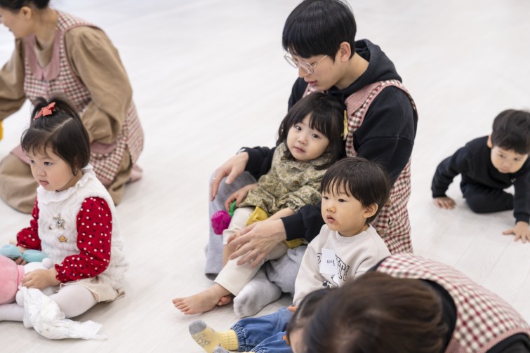 YTo1ODp7czo4OiJGaWxlTmFtZSI7czo0MDoiNmEyZGMxNzItYjg2NC00MTI0LWFkNjEtMWFhN2Q0NTIzMmYyLmpwZyI7czoxMjoiRmlsZURhdGVUaW1lIjtpOjE3Njc2NjY1ODU7czo4OiJGaWxlU2l6ZSI7aTo5MjEzODI7czo4OiJGaWxlVHlwZSI7aToyO3M6ODoiTWltZVR5cGUiO3M6MTA6ImltYWdlL2pwZWciO3M6MTM6IlNlY3Rpb25zRm91bmQiO3M6MzA6IkFOWV9UQUcsIElGRDAsIFRIVU1CTkFJTCwgRVhJRiI7czo4OiJDT01QVVRFRCI7YTo5OntzOjQ6Imh0bWwiO3M6MjY6IndpZHRoPSIxNjU1IiBoZWlnaHQ9IjExMDMiIjtzOjY6IkhlaWdodCI7aToxMTAzO3M6NToiV2lkdGgiO2k6MTY1NTtzOjc6IklzQ29sb3IiO2k6MTtzOjE3OiJCeXRlT3JkZXJNb3Rvcm9sYSI7aTowO3M6MTU6IkFwZXJ0dXJlRk51bWJlciI7czo1OiJmLzIuOCI7czo5OiJDb3B5cmlnaHQiO3M6NDoiWUFCQyI7czoxODoiVGh1bWJuYWlsLkZpbGVUeXBlIjtpOjI7czoxODoiVGh1bWJuYWlsLk1pbWVUeXBlIjtzOjEwOiJpbWFnZS9qcGVnIjt9czo0OiJNYWtlIjtzOjQ6IlNPTlkiO3M6NToiTW9kZWwiO3M6ODoiSUxDRS03TTQiO3M6MTE6IlhSZXNvbHV0aW9uIjtzOjU6IjI0MC8xIjtzOjExOiJZUmVzb2x1dGlvbiI7czo1OiIyNDAvMSI7czoxNDoiUmVzb2x1dGlvblVuaXQiO2k6MjtzOjg6IlNvZnR3YXJlIjtzOjUwOiJBZG9iZSBQaG90b3Nob3AgTGlnaHRyb29tIENsYXNzaWMgMTUuMSAoTWFjaW50b3NoKSI7czo4OiJEYXRlVGltZSI7czoxOToiMjAyNjowMTowNiAxMToyNjoyNyI7czo2OiJBcnRpc3QiO3M6NzoiWUFCQ19TRyI7czo5OiJDb3B5cmlnaHQiO3M6NDoiWUFCQyI7czoxNjoiRXhpZl9JRkRfUG9pbnRlciI7aToyNTI7czo5OiJUSFVNQk5BSUwiO2E6Njp7czoxMToiQ29tcHJlc3Npb24iO2k6NjtzOjExOiJYUmVzb2x1dGlvbiI7czo0OiI3Mi8xIjtzOjExOiJZUmVzb2x1dGlvbiI7czo0OiI3Mi8xIjtzOjE0OiJSZXNvbHV0aW9uVW5pdCI7aToyO3M6MjE6IkpQRUdJbnRlcmNoYW5nZUZvcm1hdCI7aToxMDM4O3M6Mjc6IkpQRUdJbnRlcmNoYW5nZUZvcm1hdExlbmd0aCI7aToxNDk5Mzt9czoxMjoiRXhwb3N1cmVUaW1lIjtzOjU6IjEvMTAwIjtzOjc6IkZOdW1iZXIiO3M6NToiMjgvMTAiO3M6MTU6IkV4cG9zdXJlUHJvZ3JhbSI7aToxO3M6MTU6IklTT1NwZWVkUmF0aW5ncyI7aToyMDA7czoxOToiVW5kZWZpbmVkVGFnOjB4ODgzMCI7aToyO3M6MTk6IlVuZGVmaW5lZFRhZzoweDg4MzIiO2k6MjAwO3M6MTE6IkV4aWZWZXJzaW9uIjtzOjQ6IjAyMzIiO3M6MTY6IkRhdGVUaW1lT3JpZ2luYWwiO3M6MTk6IjIwMjY6MDE6MDQgMTE6NTU6NDgiO3M6MTc6IkRhdGVUaW1lRGlnaXRpemVkIjtzOjE5OiIyMDI2OjAxOjA0IDExOjU1OjQ4IjtzOjE5OiJVbmRlZmluZWRUYWc6MHg5MDEwIjtzOjY6IiswOTowMCI7czoxOToiVW5kZWZpbmVkVGFnOjB4OTAxMSI7czo2OiIrMDk6MDAiO3M6MTk6IlVuZGVmaW5lZFRhZzoweDkwMTIiO3M6NjoiKzA5OjAwIjtzOjE3OiJTaHV0dGVyU3BlZWRWYWx1ZSI7czoxNToiNjY0Mzg1Ni8xMDAwMDAwIjtzOjEzOiJBcGVydHVyZVZhbHVlIjtzOjE1OiIyOTcwODU0LzEwMDAwMDAiO3M6MTU6IkJyaWdodG5lc3NWYWx1ZSI7czo5OiI4NzA0LzI1NjAiO3M6MTc6IkV4cG9zdXJlQmlhc1ZhbHVlIjtzOjQ6IjAvMTAiO3M6MTY6Ik1heEFwZXJ0dXJlVmFsdWUiO3M6NzoiNzYwLzI1NiI7czoxMjoiTWV0ZXJpbmdNb2RlIjtpOjU7czoxMToiTGlnaHRTb3VyY2UiO2k6MDtzOjU6IkZsYXNoIjtpOjE2O3M6MTE6IkZvY2FsTGVuZ3RoIjtzOjY6IjcwMC8xMCI7czoxODoiU3ViU2VjVGltZU9yaWdpbmFsIjtzOjM6IjMwMiI7czoxOToiU3ViU2VjVGltZURpZ2l0aXplZCI7czozOiIzMDIiO3M6MTA6IkNvbG9yU3BhY2UiO2k6NjU1MzU7czoyMToiRm9jYWxQbGFuZVhSZXNvbHV0aW9uIjtzOjE0OiI2NDQ0OTMzOS8zMjc2OCI7czoyMToiRm9jYWxQbGFuZVlSZXNvbHV0aW9uIjtzOjE0OiI2NDQ0OTMzOS8zMjc2OCI7czoyNDoiRm9jYWxQbGFuZVJlc29sdXRpb25Vbml0IjtpOjM7czoxMDoiRmlsZVNvdXJjZSI7czoxOiIDIjtzOjk6IlNjZW5lVHlwZSI7czoxOiIBIjtzOjE0OiJDdXN0b21SZW5kZXJlZCI7aTowO3M6MTI6IkV4cG9zdXJlTW9kZSI7aToxO3M6MTI6IldoaXRlQmFsYW5jZSI7aTowO3M6MTY6IkRpZ2l0YWxab29tUmF0aW8iO3M6NToiMTYvMTYiO3M6MjE6IkZvY2FsTGVuZ3RoSW4zNW1tRmlsbSI7aTo3MDtzOjE2OiJTY2VuZUNhcHR1cmVUeXBlIjtpOjA7czo4OiJDb250cmFzdCI7aTowO3M6MTA6IlNhdHVyYXRpb24iO2k6MDtzOjk6IlNoYXJwbmVzcyI7aTowO3M6MTk6IlVuZGVmaW5lZFRhZzoweEE0MzIiO2E6NDp7aTowO3M6NjoiMjQwLzEwIjtpOjE7czo2OiI3MDAvMTAiO2k6MjtzOjU6IjI4LzEwIjtpOjM7czo1OiIyOC8xMCI7fXM6MTk6IlVuZGVmaW5lZFRhZzoweEE0MzQiO3M6MjE6IkZFIDI0LTcwbW0gRjIuOCBHTSBJSSI7fQ==