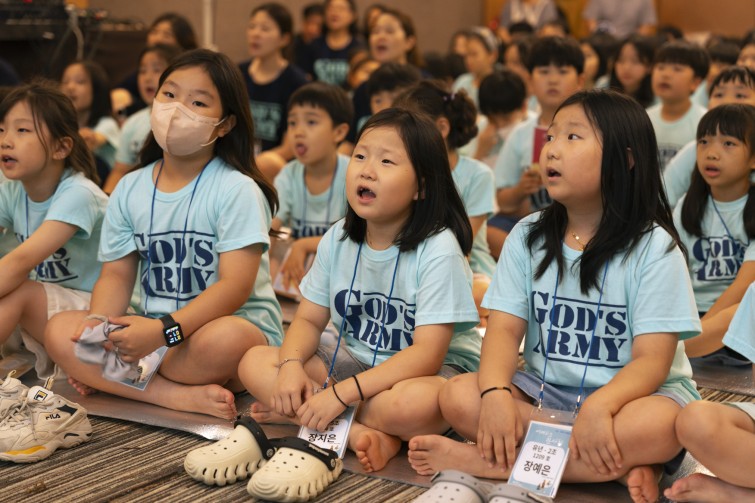 YTo1ODp7czo4OiJGaWxlTmFtZSI7czo0MDoiNzMyMzVmYWYtOTBkOS00ZDE2LTkyMzUtYjViNWM5YWYwNWZhLmpwZyI7czoxMjoiRmlsZURhdGVUaW1lIjtpOjE3NTM3NjYxOTg7czo4OiJGaWxlU2l6ZSI7aToxNDU0MDAzO3M6ODoiRmlsZVR5cGUiO2k6MjtzOjg6Ik1pbWVUeXBlIjtzOjEwOiJpbWFnZS9qcGVnIjtzOjEzOiJTZWN0aW9uc0ZvdW5kIjtzOjMwOiJBTllfVEFHLCBJRkQwLCBUSFVNQk5BSUwsIEVYSUYiO3M6ODoiQ09NUFVURUQiO2E6OTp7czo0OiJodG1sIjtzOjI2OiJ3aWR0aD0iMTc1MiIgaGVpZ2h0PSIxMTY4IiI7czo2OiJIZWlnaHQiO2k6MTE2ODtzOjU6IldpZHRoIjtpOjE3NTI7czo3OiJJc0NvbG9yIjtpOjE7czoxNzoiQnl0ZU9yZGVyTW90b3JvbGEiO2k6MDtzOjE1OiJBcGVydHVyZUZOdW1iZXIiO3M6NToiZi8yLjgiO3M6OToiQ29weXJpZ2h0IjtzOjQ6IllBQkMiO3M6MTg6IlRodW1ibmFpbC5GaWxlVHlwZSI7aToyO3M6MTg6IlRodW1ibmFpbC5NaW1lVHlwZSI7czoxMDoiaW1hZ2UvanBlZyI7fXM6NDoiTWFrZSI7czo0OiJTT05ZIjtzOjU6Ik1vZGVsIjtzOjg6IklMQ0UtN000IjtzOjExOiJYUmVzb2x1dGlvbiI7czo1OiIyNDAvMSI7czoxMToiWVJlc29sdXRpb24iO3M6NToiMjQwLzEiO3M6MTQ6IlJlc29sdXRpb25Vbml0IjtpOjI7czo4OiJTb2Z0d2FyZSI7czo1MDoiQWRvYmUgUGhvdG9zaG9wIExpZ2h0cm9vbSBDbGFzc2ljIDE0LjQgKE1hY2ludG9zaCkiO3M6ODoiRGF0ZVRpbWUiO3M6MTk6IjIwMjU6MDc6MjkgMTQ6MTE6MzciO3M6NjoiQXJ0aXN0IjtzOjc6IllBQkNfU0ciO3M6OToiQ29weXJpZ2h0IjtzOjQ6IllBQkMiO3M6MTY6IkV4aWZfSUZEX1BvaW50ZXIiO2k6MjUyO3M6OToiVEhVTUJOQUlMIjthOjY6e3M6MTE6IkNvbXByZXNzaW9uIjtpOjY7czoxMToiWFJlc29sdXRpb24iO3M6NDoiNzIvMSI7czoxMToiWVJlc29sdXRpb24iO3M6NDoiNzIvMSI7czoxNDoiUmVzb2x1dGlvblVuaXQiO2k6MjtzOjIxOiJKUEVHSW50ZXJjaGFuZ2VGb3JtYXQiO2k6MTAzODtzOjI3OiJKUEVHSW50ZXJjaGFuZ2VGb3JtYXRMZW5ndGgiO2k6MjE3ODk7fXM6MTI6IkV4cG9zdXJlVGltZSI7czo0OiIxLzYwIjtzOjc6IkZOdW1iZXIiO3M6NToiMjgvMTAiO3M6MTU6IkV4cG9zdXJlUHJvZ3JhbSI7aToxO3M6MTU6IklTT1NwZWVkUmF0aW5ncyI7aTo0MDA7czoxOToiVW5kZWZpbmVkVGFnOjB4ODgzMCI7aToyO3M6MTk6IlVuZGVmaW5lZFRhZzoweDg4MzIiO2k6NDAwO3M6MTE6IkV4aWZWZXJzaW9uIjtzOjQ6IjAyMzIiO3M6MTY6IkRhdGVUaW1lT3JpZ2luYWwiO3M6MTk6IjIwMjU6MDc6MjYgMTk6MDI6NDYiO3M6MTc6IkRhdGVUaW1lRGlnaXRpemVkIjtzOjE5OiIyMDI1OjA3OjI2IDE5OjAyOjQ2IjtzOjE5OiJVbmRlZmluZWRUYWc6MHg5MDEwIjtzOjY6IiswOTowMCI7czoxOToiVW5kZWZpbmVkVGFnOjB4OTAxMSI7czo2OiIrMDk6MDAiO3M6MTk6IlVuZGVmaW5lZFRhZzoweDkwMTIiO3M6NjoiKzA5OjAwIjtzOjE3OiJTaHV0dGVyU3BlZWRWYWx1ZSI7czoxNToiNTkwNjg5MS8xMDAwMDAwIjtzOjEzOiJBcGVydHVyZVZhbHVlIjtzOjE1OiIyOTcwODU0LzEwMDAwMDAiO3M6MTU6IkJyaWdodG5lc3NWYWx1ZSI7czo4OiI5NjQvMjU2MCI7czoxNzoiRXhwb3N1cmVCaWFzVmFsdWUiO3M6NDoiMC8xMCI7czoxNjoiTWF4QXBlcnR1cmVWYWx1ZSI7czo3OiI3NjAvMjU2IjtzOjEyOiJNZXRlcmluZ01vZGUiO2k6NTtzOjExOiJMaWdodFNvdXJjZSI7aTowO3M6NToiRmxhc2giO2k6MTM7czoxMToiRm9jYWxMZW5ndGgiO3M6NjoiNzAwLzEwIjtzOjE4OiJTdWJTZWNUaW1lT3JpZ2luYWwiO3M6MzoiNjE0IjtzOjE5OiJTdWJTZWNUaW1lRGlnaXRpemVkIjtzOjM6IjYxNCI7czoxMDoiQ29sb3JTcGFjZSI7aTo2NTUzNTtzOjIxOiJGb2NhbFBsYW5lWFJlc29sdXRpb24iO3M6MTQ6IjY0NDQ5MzM5LzMyNzY4IjtzOjIxOiJGb2NhbFBsYW5lWVJlc29sdXRpb24iO3M6MTQ6IjY0NDQ5MzM5LzMyNzY4IjtzOjI0OiJGb2NhbFBsYW5lUmVzb2x1dGlvblVuaXQiO2k6MztzOjEwOiJGaWxlU291cmNlIjtzOjE6IgMiO3M6OToiU2NlbmVUeXBlIjtzOjE6IgEiO3M6MTQ6IkN1c3RvbVJlbmRlcmVkIjtpOjA7czoxMjoiRXhwb3N1cmVNb2RlIjtpOjE7czoxMjoiV2hpdGVCYWxhbmNlIjtpOjE7czoxNjoiRGlnaXRhbFpvb21SYXRpbyI7czo1OiIxNi8xNiI7czoyMToiRm9jYWxMZW5ndGhJbjM1bW1GaWxtIjtpOjcwO3M6MTY6IlNjZW5lQ2FwdHVyZVR5cGUiO2k6MDtzOjg6IkNvbnRyYXN0IjtpOjA7czoxMDoiU2F0dXJhdGlvbiI7aTowO3M6OToiU2hhcnBuZXNzIjtpOjA7czoxOToiVW5kZWZpbmVkVGFnOjB4QTQzMiI7YTo0OntpOjA7czo2OiIyNDAvMTAiO2k6MTtzOjY6IjcwMC8xMCI7aToyO3M6NToiMjgvMTAiO2k6MztzOjU6IjI4LzEwIjt9czoxOToiVW5kZWZpbmVkVGFnOjB4QTQzNCI7czoyMToiRkUgMjQtNzBtbSBGMi44IEdNIElJIjt9