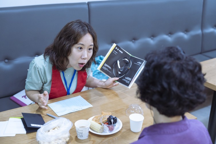 YTo1ODp7czo4OiJGaWxlTmFtZSI7czo0MDoiNzdiODg0MTgtZjhkZS00ZmU0LWI3MjktNmVjZDM0ZTRmYTg0LmpwZyI7czoxMjoiRmlsZURhdGVUaW1lIjtpOjE3NTI3Mzg5OTk7czo4OiJGaWxlU2l6ZSI7aToxMjUxOTcxO3M6ODoiRmlsZVR5cGUiO2k6MjtzOjg6Ik1pbWVUeXBlIjtzOjEwOiJpbWFnZS9qcGVnIjtzOjEzOiJTZWN0aW9uc0ZvdW5kIjtzOjMwOiJBTllfVEFHLCBJRkQwLCBUSFVNQk5BSUwsIEVYSUYiO3M6ODoiQ09NUFVURUQiO2E6OTp7czo0OiJodG1sIjtzOjI2OiJ3aWR0aD0iMTc1MiIgaGVpZ2h0PSIxMTY4IiI7czo2OiJIZWlnaHQiO2k6MTE2ODtzOjU6IldpZHRoIjtpOjE3NTI7czo3OiJJc0NvbG9yIjtpOjE7czoxNzoiQnl0ZU9yZGVyTW90b3JvbGEiO2k6MDtzOjE1OiJBcGVydHVyZUZOdW1iZXIiO3M6NToiZi8yLjgiO3M6OToiQ29weXJpZ2h0IjtzOjQ6IllBQkMiO3M6MTg6IlRodW1ibmFpbC5GaWxlVHlwZSI7aToyO3M6MTg6IlRodW1ibmFpbC5NaW1lVHlwZSI7czoxMDoiaW1hZ2UvanBlZyI7fXM6NDoiTWFrZSI7czo0OiJTT05ZIjtzOjU6Ik1vZGVsIjtzOjg6IklMQ0UtN000IjtzOjExOiJYUmVzb2x1dGlvbiI7czo1OiIyNDAvMSI7czoxMToiWVJlc29sdXRpb24iO3M6NToiMjQwLzEiO3M6MTQ6IlJlc29sdXRpb25Vbml0IjtpOjI7czo4OiJTb2Z0d2FyZSI7czo1MDoiQWRvYmUgUGhvdG9zaG9wIExpZ2h0cm9vbSBDbGFzc2ljIDE0LjQgKE1hY2ludG9zaCkiO3M6ODoiRGF0ZVRpbWUiO3M6MTk6IjIwMjU6MDc6MTcgMTY6NTE6NDAiO3M6NjoiQXJ0aXN0IjtzOjc6IllBQkNfU0ciO3M6OToiQ29weXJpZ2h0IjtzOjQ6IllBQkMiO3M6MTY6IkV4aWZfSUZEX1BvaW50ZXIiO2k6MjUyO3M6OToiVEhVTUJOQUlMIjthOjY6e3M6MTE6IkNvbXByZXNzaW9uIjtpOjY7czoxMToiWFJlc29sdXRpb24iO3M6NDoiNzIvMSI7czoxMToiWVJlc29sdXRpb24iO3M6NDoiNzIvMSI7czoxNDoiUmVzb2x1dGlvblVuaXQiO2k6MjtzOjIxOiJKUEVHSW50ZXJjaGFuZ2VGb3JtYXQiO2k6MTAzODtzOjI3OiJKUEVHSW50ZXJjaGFuZ2VGb3JtYXRMZW5ndGgiO2k6MTM4Mzg7fXM6MTI6IkV4cG9zdXJlVGltZSI7czo1OiIxLzIwMCI7czo3OiJGTnVtYmVyIjtzOjU6IjI4LzEwIjtzOjE1OiJFeHBvc3VyZVByb2dyYW0iO2k6MTtzOjE1OiJJU09TcGVlZFJhdGluZ3MiO2k6ODAwO3M6MTk6IlVuZGVmaW5lZFRhZzoweDg4MzAiO2k6MjtzOjE5OiJVbmRlZmluZWRUYWc6MHg4ODMyIjtpOjgwMDtzOjExOiJFeGlmVmVyc2lvbiI7czo0OiIwMjMyIjtzOjE2OiJEYXRlVGltZU9yaWdpbmFsIjtzOjE5OiIyMDI1OjA3OjE3IDEwOjU4OjIwIjtzOjE3OiJEYXRlVGltZURpZ2l0aXplZCI7czoxOToiMjAyNTowNzoxNyAxMDo1ODoyMCI7czoxOToiVW5kZWZpbmVkVGFnOjB4OTAxMCI7czo2OiIrMDk6MDAiO3M6MTk6IlVuZGVmaW5lZFRhZzoweDkwMTEiO3M6NjoiKzA5OjAwIjtzOjE5OiJVbmRlZmluZWRUYWc6MHg5MDEyIjtzOjY6IiswOTowMCI7czoxNzoiU2h1dHRlclNwZWVkVmFsdWUiO3M6MTU6Ijc2NDM4NTYvMTAwMDAwMCI7czoxMzoiQXBlcnR1cmVWYWx1ZSI7czoxNToiMjk3MDg1NC8xMDAwMDAwIjtzOjE1OiJCcmlnaHRuZXNzVmFsdWUiO3M6OToiNDc1NC8yNTYwIjtzOjE3OiJFeHBvc3VyZUJpYXNWYWx1ZSI7czo0OiIwLzEwIjtzOjE2OiJNYXhBcGVydHVyZVZhbHVlIjtzOjc6Ijc2MC8yNTYiO3M6MTI6Ik1ldGVyaW5nTW9kZSI7aTo1O3M6MTE6IkxpZ2h0U291cmNlIjtpOjA7czo1OiJGbGFzaCI7aToxNjtzOjExOiJGb2NhbExlbmd0aCI7czo2OiI0NzAvMTAiO3M6MTg6IlN1YlNlY1RpbWVPcmlnaW5hbCI7czozOiIwMjciO3M6MTk6IlN1YlNlY1RpbWVEaWdpdGl6ZWQiO3M6MzoiMDI3IjtzOjEwOiJDb2xvclNwYWNlIjtpOjY1NTM1O3M6MjE6IkZvY2FsUGxhbmVYUmVzb2x1dGlvbiI7czoxNDoiNjQ0NDkzMzkvMzI3NjgiO3M6MjE6IkZvY2FsUGxhbmVZUmVzb2x1dGlvbiI7czoxNDoiNjQ0NDkzMzkvMzI3NjgiO3M6MjQ6IkZvY2FsUGxhbmVSZXNvbHV0aW9uVW5pdCI7aTozO3M6MTA6IkZpbGVTb3VyY2UiO3M6MToiAyI7czo5OiJTY2VuZVR5cGUiO3M6MToiASI7czoxNDoiQ3VzdG9tUmVuZGVyZWQiO2k6MDtzOjEyOiJFeHBvc3VyZU1vZGUiO2k6MTtzOjEyOiJXaGl0ZUJhbGFuY2UiO2k6MTtzOjE2OiJEaWdpdGFsWm9vbVJhdGlvIjtzOjU6IjE2LzE2IjtzOjIxOiJGb2NhbExlbmd0aEluMzVtbUZpbG0iO2k6NDc7czoxNjoiU2NlbmVDYXB0dXJlVHlwZSI7aTowO3M6ODoiQ29udHJhc3QiO2k6MDtzOjEwOiJTYXR1cmF0aW9uIjtpOjA7czo5OiJTaGFycG5lc3MiO2k6MDtzOjE5OiJVbmRlZmluZWRUYWc6MHhBNDMyIjthOjQ6e2k6MDtzOjY6IjI0MC8xMCI7aToxO3M6NjoiNzAwLzEwIjtpOjI7czo1OiIyOC8xMCI7aTozO3M6NToiMjgvMTAiO31zOjE5OiJVbmRlZmluZWRUYWc6MHhBNDM0IjtzOjIxOiJGRSAyNC03MG1tIEYyLjggR00gSUkiO30=