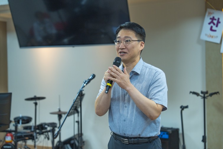 YTo1ODp7czo4OiJGaWxlTmFtZSI7czo0MDoiOGMwOTE2MmItNzk0Yy00NDdjLThmMzItNDk4ZGZiMjAxYTgyLmpwZyI7czoxMjoiRmlsZURhdGVUaW1lIjtpOjE3NTEwMDAzNDc7czo4OiJGaWxlU2l6ZSI7aToxMTQ0MDA0O3M6ODoiRmlsZVR5cGUiO2k6MjtzOjg6Ik1pbWVUeXBlIjtzOjEwOiJpbWFnZS9qcGVnIjtzOjEzOiJTZWN0aW9uc0ZvdW5kIjtzOjMwOiJBTllfVEFHLCBJRkQwLCBUSFVNQk5BSUwsIEVYSUYiO3M6ODoiQ09NUFVURUQiO2E6OTp7czo0OiJodG1sIjtzOjI2OiJ3aWR0aD0iMTc1MiIgaGVpZ2h0PSIxMTY4IiI7czo2OiJIZWlnaHQiO2k6MTE2ODtzOjU6IldpZHRoIjtpOjE3NTI7czo3OiJJc0NvbG9yIjtpOjE7czoxNzoiQnl0ZU9yZGVyTW90b3JvbGEiO2k6MDtzOjE1OiJBcGVydHVyZUZOdW1iZXIiO3M6NToiZi8yLjgiO3M6OToiQ29weXJpZ2h0IjtzOjQ6IllBQkMiO3M6MTg6IlRodW1ibmFpbC5GaWxlVHlwZSI7aToyO3M6MTg6IlRodW1ibmFpbC5NaW1lVHlwZSI7czoxMDoiaW1hZ2UvanBlZyI7fXM6NDoiTWFrZSI7czo0OiJTT05ZIjtzOjU6Ik1vZGVsIjtzOjg6IklMQ0UtN000IjtzOjExOiJYUmVzb2x1dGlvbiI7czo1OiIyNDAvMSI7czoxMToiWVJlc29sdXRpb24iO3M6NToiMjQwLzEiO3M6MTQ6IlJlc29sdXRpb25Vbml0IjtpOjI7czo4OiJTb2Z0d2FyZSI7czo1MDoiQWRvYmUgUGhvdG9zaG9wIExpZ2h0cm9vbSBDbGFzc2ljIDE0LjQgKE1hY2ludG9zaCkiO3M6ODoiRGF0ZVRpbWUiO3M6MTk6IjIwMjU6MDY6MjcgMTM6NTY6MzgiO3M6NjoiQXJ0aXN0IjtzOjc6IllBQkNfU0ciO3M6OToiQ29weXJpZ2h0IjtzOjQ6IllBQkMiO3M6MTY6IkV4aWZfSUZEX1BvaW50ZXIiO2k6MjUyO3M6OToiVEhVTUJOQUlMIjthOjY6e3M6MTE6IkNvbXByZXNzaW9uIjtpOjY7czoxMToiWFJlc29sdXRpb24iO3M6NDoiNzIvMSI7czoxMToiWVJlc29sdXRpb24iO3M6NDoiNzIvMSI7czoxNDoiUmVzb2x1dGlvblVuaXQiO2k6MjtzOjIxOiJKUEVHSW50ZXJjaGFuZ2VGb3JtYXQiO2k6MTAzODtzOjI3OiJKUEVHSW50ZXJjaGFuZ2VGb3JtYXRMZW5ndGgiO2k6MTE1NDI7fXM6MTI6IkV4cG9zdXJlVGltZSI7czo1OiIxLzE2MCI7czo3OiJGTnVtYmVyIjtzOjU6IjI4LzEwIjtzOjE1OiJFeHBvc3VyZVByb2dyYW0iO2k6MTtzOjE1OiJJU09TcGVlZFJhdGluZ3MiO2k6MzIwO3M6MTk6IlVuZGVmaW5lZFRhZzoweDg4MzAiO2k6MjtzOjE5OiJVbmRlZmluZWRUYWc6MHg4ODMyIjtpOjMyMDtzOjExOiJFeGlmVmVyc2lvbiI7czo0OiIwMjMyIjtzOjE2OiJEYXRlVGltZU9yaWdpbmFsIjtzOjE5OiIyMDI1OjA2OjI3IDExOjU4OjEyIjtzOjE3OiJEYXRlVGltZURpZ2l0aXplZCI7czoxOToiMjAyNTowNjoyNyAxMTo1ODoxMiI7czoxOToiVW5kZWZpbmVkVGFnOjB4OTAxMCI7czo2OiIrMDk6MDAiO3M6MTk6IlVuZGVmaW5lZFRhZzoweDkwMTEiO3M6NjoiKzA5OjAwIjtzOjE5OiJVbmRlZmluZWRUYWc6MHg5MDEyIjtzOjY6IiswOTowMCI7czoxNzoiU2h1dHRlclNwZWVkVmFsdWUiO3M6MTU6IjczMjE5MjgvMTAwMDAwMCI7czoxMzoiQXBlcnR1cmVWYWx1ZSI7czoxNToiMjk3MDg1NC8xMDAwMDAwIjtzOjE1OiJCcmlnaHRuZXNzVmFsdWUiO3M6OToiNDM2NC8yNTYwIjtzOjE3OiJFeHBvc3VyZUJpYXNWYWx1ZSI7czo0OiIwLzEwIjtzOjE2OiJNYXhBcGVydHVyZVZhbHVlIjtzOjc6Ijc2MC8yNTYiO3M6MTI6Ik1ldGVyaW5nTW9kZSI7aTo1O3M6MTE6IkxpZ2h0U291cmNlIjtpOjA7czo1OiJGbGFzaCI7aToxMztzOjExOiJGb2NhbExlbmd0aCI7czo2OiI3MDAvMTAiO3M6MTg6IlN1YlNlY1RpbWVPcmlnaW5hbCI7czozOiI0MDQiO3M6MTk6IlN1YlNlY1RpbWVEaWdpdGl6ZWQiO3M6MzoiNDA0IjtzOjEwOiJDb2xvclNwYWNlIjtpOjY1NTM1O3M6MjE6IkZvY2FsUGxhbmVYUmVzb2x1dGlvbiI7czoxNDoiNjQ0NDkzMzkvMzI3NjgiO3M6MjE6IkZvY2FsUGxhbmVZUmVzb2x1dGlvbiI7czoxNDoiNjQ0NDkzMzkvMzI3NjgiO3M6MjQ6IkZvY2FsUGxhbmVSZXNvbHV0aW9uVW5pdCI7aTozO3M6MTA6IkZpbGVTb3VyY2UiO3M6MToiAyI7czo5OiJTY2VuZVR5cGUiO3M6MToiASI7czoxNDoiQ3VzdG9tUmVuZGVyZWQiO2k6MDtzOjEyOiJFeHBvc3VyZU1vZGUiO2k6MTtzOjEyOiJXaGl0ZUJhbGFuY2UiO2k6MTtzOjE2OiJEaWdpdGFsWm9vbVJhdGlvIjtzOjU6IjE2LzE2IjtzOjIxOiJGb2NhbExlbmd0aEluMzVtbUZpbG0iO2k6NzA7czoxNjoiU2NlbmVDYXB0dXJlVHlwZSI7aTowO3M6ODoiQ29udHJhc3QiO2k6MDtzOjEwOiJTYXR1cmF0aW9uIjtpOjA7czo5OiJTaGFycG5lc3MiO2k6MDtzOjE5OiJVbmRlZmluZWRUYWc6MHhBNDMyIjthOjQ6e2k6MDtzOjY6IjI0MC8xMCI7aToxO3M6NjoiNzAwLzEwIjtpOjI7czo1OiIyOC8xMCI7aTozO3M6NToiMjgvMTAiO31zOjE5OiJVbmRlZmluZWRUYWc6MHhBNDM0IjtzOjIxOiJGRSAyNC03MG1tIEYyLjggR00gSUkiO30=