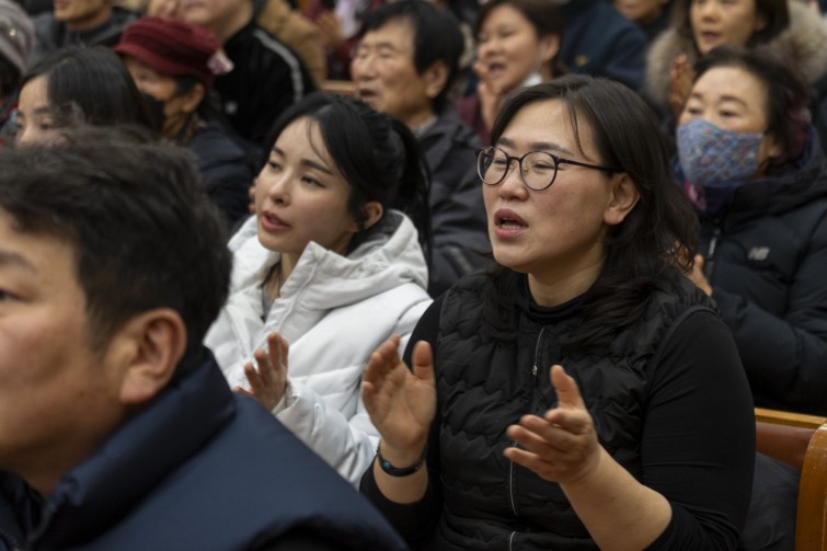 YTo1ODp7czo4OiJGaWxlTmFtZSI7czo0MDoiOTNiOGNlYmUtYTM4NC00ZmE5LTk1NDctNzU2NDg0NzJjYmQ0LmpwZyI7czoxMjoiRmlsZURhdGVUaW1lIjtpOjE3NjczMzMyOTE7czo4OiJGaWxlU2l6ZSI7aToxMDg5NDg0O3M6ODoiRmlsZVR5cGUiO2k6MjtzOjg6Ik1pbWVUeXBlIjtzOjEwOiJpbWFnZS9qcGVnIjtzOjEzOiJTZWN0aW9uc0ZvdW5kIjtzOjMwOiJBTllfVEFHLCBJRkQwLCBUSFVNQk5BSUwsIEVYSUYiO3M6ODoiQ09NUFVURUQiO2E6OTp7czo0OiJodG1sIjtzOjI2OiJ3aWR0aD0iMTc1MiIgaGVpZ2h0PSIxMTY4IiI7czo2OiJIZWlnaHQiO2k6MTE2ODtzOjU6IldpZHRoIjtpOjE3NTI7czo3OiJJc0NvbG9yIjtpOjE7czoxNzoiQnl0ZU9yZGVyTW90b3JvbGEiO2k6MDtzOjE1OiJBcGVydHVyZUZOdW1iZXIiO3M6NToiZi80LjAiO3M6OToiQ29weXJpZ2h0IjtzOjQ6IllBQkMiO3M6MTg6IlRodW1ibmFpbC5GaWxlVHlwZSI7aToyO3M6MTg6IlRodW1ibmFpbC5NaW1lVHlwZSI7czoxMDoiaW1hZ2UvanBlZyI7fXM6NDoiTWFrZSI7czo0OiJTT05ZIjtzOjU6Ik1vZGVsIjtzOjg6IklMQ0UtN000IjtzOjExOiJYUmVzb2x1dGlvbiI7czo1OiIyNDAvMSI7czoxMToiWVJlc29sdXRpb24iO3M6NToiMjQwLzEiO3M6MTQ6IlJlc29sdXRpb25Vbml0IjtpOjI7czo4OiJTb2Z0d2FyZSI7czo1MDoiQWRvYmUgUGhvdG9zaG9wIExpZ2h0cm9vbSBDbGFzc2ljIDE1LjEgKE1hY2ludG9zaCkiO3M6ODoiRGF0ZVRpbWUiO3M6MTk6IjIwMjY6MDE6MDIgMTQ6MjU6NTUiO3M6NjoiQXJ0aXN0IjtzOjc6IllBQkNfU0ciO3M6OToiQ29weXJpZ2h0IjtzOjQ6IllBQkMiO3M6MTY6IkV4aWZfSUZEX1BvaW50ZXIiO2k6MjUyO3M6OToiVEhVTUJOQUlMIjthOjY6e3M6MTE6IkNvbXByZXNzaW9uIjtpOjY7czoxMToiWFJlc29sdXRpb24iO3M6NDoiNzIvMSI7czoxMToiWVJlc29sdXRpb24iO3M6NDoiNzIvMSI7czoxNDoiUmVzb2x1dGlvblVuaXQiO2k6MjtzOjIxOiJKUEVHSW50ZXJjaGFuZ2VGb3JtYXQiO2k6MTAzODtzOjI3OiJKUEVHSW50ZXJjaGFuZ2VGb3JtYXRMZW5ndGgiO2k6MTM4NTQ7fXM6MTI6IkV4cG9zdXJlVGltZSI7czo1OiIxLzEyNSI7czo3OiJGTnVtYmVyIjtzOjM6IjQvMSI7czoxNToiRXhwb3N1cmVQcm9ncmFtIjtpOjE7czoxNToiSVNPU3BlZWRSYXRpbmdzIjtpOjUwMDtzOjE5OiJVbmRlZmluZWRUYWc6MHg4ODMwIjtpOjI7czoxOToiVW5kZWZpbmVkVGFnOjB4ODgzMiI7aTo1MDA7czoxMToiRXhpZlZlcnNpb24iO3M6NDoiMDIzMiI7czoxNjoiRGF0ZVRpbWVPcmlnaW5hbCI7czoxOToiMjAyNToxMjozMSAyMzowMDo0NCI7czoxNzoiRGF0ZVRpbWVEaWdpdGl6ZWQiO3M6MTk6IjIwMjU6MTI6MzEgMjM6MDA6NDQiO3M6MTk6IlVuZGVmaW5lZFRhZzoweDkwMTAiO3M6NjoiKzA5OjAwIjtzOjE5OiJVbmRlZmluZWRUYWc6MHg5MDExIjtzOjY6IiswOTowMCI7czoxOToiVW5kZWZpbmVkVGFnOjB4OTAxMiI7czo2OiIrMDk6MDAiO3M6MTc6IlNodXR0ZXJTcGVlZFZhbHVlIjtzOjE1OiI2OTY1Nzg0LzEwMDAwMDAiO3M6MTM6IkFwZXJ0dXJlVmFsdWUiO3M6MzoiNC8xIjtzOjE1OiJCcmlnaHRuZXNzVmFsdWUiO3M6ODoiODA0LzI1NjAiO3M6MTc6IkV4cG9zdXJlQmlhc1ZhbHVlIjtzOjQ6IjAvMTAiO3M6MTY6Ik1heEFwZXJ0dXJlVmFsdWUiO3M6ODoiMTAyNC8yNTYiO3M6MTI6Ik1ldGVyaW5nTW9kZSI7aTo1O3M6MTE6IkxpZ2h0U291cmNlIjtpOjA7czo1OiJGbGFzaCI7aToxNjtzOjExOiJGb2NhbExlbmd0aCI7czo2OiI3MDAvMTAiO3M6MTg6IlN1YlNlY1RpbWVPcmlnaW5hbCI7czozOiI4ODciO3M6MTk6IlN1YlNlY1RpbWVEaWdpdGl6ZWQiO3M6MzoiODg3IjtzOjEwOiJDb2xvclNwYWNlIjtpOjY1NTM1O3M6MjE6IkZvY2FsUGxhbmVYUmVzb2x1dGlvbiI7czoxNDoiNjQ0NDkzMzkvMzI3NjgiO3M6MjE6IkZvY2FsUGxhbmVZUmVzb2x1dGlvbiI7czoxNDoiNjQ0NDkzMzkvMzI3NjgiO3M6MjQ6IkZvY2FsUGxhbmVSZXNvbHV0aW9uVW5pdCI7aTozO3M6MTA6IkZpbGVTb3VyY2UiO3M6MToiAyI7czo5OiJTY2VuZVR5cGUiO3M6MToiASI7czoxNDoiQ3VzdG9tUmVuZGVyZWQiO2k6MDtzOjEyOiJFeHBvc3VyZU1vZGUiO2k6MTtzOjEyOiJXaGl0ZUJhbGFuY2UiO2k6MDtzOjE2OiJEaWdpdGFsWm9vbVJhdGlvIjtzOjU6IjE2LzE2IjtzOjIxOiJGb2NhbExlbmd0aEluMzVtbUZpbG0iO2k6NzA7czoxNjoiU2NlbmVDYXB0dXJlVHlwZSI7aTowO3M6ODoiQ29udHJhc3QiO2k6MDtzOjEwOiJTYXR1cmF0aW9uIjtpOjA7czo5OiJTaGFycG5lc3MiO2k6MDtzOjE5OiJVbmRlZmluZWRUYWc6MHhBNDMyIjthOjQ6e2k6MDtzOjY6IjcwMC8xMCI7aToxO3M6NzoiMjAwMC8xMCI7aToyO3M6NToiNDAvMTAiO2k6MztzOjU6IjQwLzEwIjt9czoxOToiVW5kZWZpbmVkVGFnOjB4QTQzNCI7czoyMDoiRkUgNzAtMjAwbW0gRjQgRyBPU1MiO30=