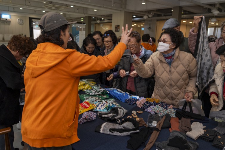 YTo1ODp7czo4OiJGaWxlTmFtZSI7czo0MDoiOTc2YjlmYWQtYmNhOS00MTI3LTk2M2QtOTU2ZmRjODY0MGE2LmpwZyI7czoxMjoiRmlsZURhdGVUaW1lIjtpOjE3NjQzMTg1ODA7czo4OiJGaWxlU2l6ZSI7aToxNDc1NDIxO3M6ODoiRmlsZVR5cGUiO2k6MjtzOjg6Ik1pbWVUeXBlIjtzOjEwOiJpbWFnZS9qcGVnIjtzOjEzOiJTZWN0aW9uc0ZvdW5kIjtzOjMwOiJBTllfVEFHLCBJRkQwLCBUSFVNQk5BSUwsIEVYSUYiO3M6ODoiQ09NUFVURUQiO2E6OTp7czo0OiJodG1sIjtzOjI2OiJ3aWR0aD0iMTc0MyIgaGVpZ2h0PSIxMTYyIiI7czo2OiJIZWlnaHQiO2k6MTE2MjtzOjU6IldpZHRoIjtpOjE3NDM7czo3OiJJc0NvbG9yIjtpOjE7czoxNzoiQnl0ZU9yZGVyTW90b3JvbGEiO2k6MDtzOjE1OiJBcGVydHVyZUZOdW1iZXIiO3M6NToiZi80LjAiO3M6OToiQ29weXJpZ2h0IjtzOjQ6IllBQkMiO3M6MTg6IlRodW1ibmFpbC5GaWxlVHlwZSI7aToyO3M6MTg6IlRodW1ibmFpbC5NaW1lVHlwZSI7czoxMDoiaW1hZ2UvanBlZyI7fXM6NDoiTWFrZSI7czo0OiJTT05ZIjtzOjU6Ik1vZGVsIjtzOjg6IklMQ0UtN000IjtzOjExOiJYUmVzb2x1dGlvbiI7czo1OiIyNDAvMSI7czoxMToiWVJlc29sdXRpb24iO3M6NToiMjQwLzEiO3M6MTQ6IlJlc29sdXRpb25Vbml0IjtpOjI7czo4OiJTb2Z0d2FyZSI7czo1MjoiQWRvYmUgUGhvdG9zaG9wIExpZ2h0cm9vbSBDbGFzc2ljIDE1LjAuMSAoTWFjaW50b3NoKSI7czo4OiJEYXRlVGltZSI7czoxOToiMjAyNToxMToyOCAxNzowMjoyMiI7czo2OiJBcnRpc3QiO3M6NzoiWUFCQ19TRyI7czo5OiJDb3B5cmlnaHQiO3M6NDoiWUFCQyI7czoxNjoiRXhpZl9JRkRfUG9pbnRlciI7aToyNTQ7czo5OiJUSFVNQk5BSUwiO2E6Njp7czoxMToiQ29tcHJlc3Npb24iO2k6NjtzOjExOiJYUmVzb2x1dGlvbiI7czo0OiI3Mi8xIjtzOjExOiJZUmVzb2x1dGlvbiI7czo0OiI3Mi8xIjtzOjE0OiJSZXNvbHV0aW9uVW5pdCI7aToyO3M6MjE6IkpQRUdJbnRlcmNoYW5nZUZvcm1hdCI7aToxMDQwO3M6Mjc6IkpQRUdJbnRlcmNoYW5nZUZvcm1hdExlbmd0aCI7aToxNzc5NTt9czoxMjoiRXhwb3N1cmVUaW1lIjtzOjU6IjEvMjAwIjtzOjc6IkZOdW1iZXIiO3M6MzoiNC8xIjtzOjE1OiJFeHBvc3VyZVByb2dyYW0iO2k6MTtzOjE1OiJJU09TcGVlZFJhdGluZ3MiO2k6MzIwO3M6MTk6IlVuZGVmaW5lZFRhZzoweDg4MzAiO2k6MjtzOjE5OiJVbmRlZmluZWRUYWc6MHg4ODMyIjtpOjMyMDtzOjExOiJFeGlmVmVyc2lvbiI7czo0OiIwMjMyIjtzOjE2OiJEYXRlVGltZU9yaWdpbmFsIjtzOjE5OiIyMDI1OjExOjI4IDExOjU5OjIyIjtzOjE3OiJEYXRlVGltZURpZ2l0aXplZCI7czoxOToiMjAyNToxMToyOCAxMTo1OToyMiI7czoxOToiVW5kZWZpbmVkVGFnOjB4OTAxMCI7czo2OiIrMDk6MDAiO3M6MTk6IlVuZGVmaW5lZFRhZzoweDkwMTEiO3M6NjoiKzA5OjAwIjtzOjE5OiJVbmRlZmluZWRUYWc6MHg5MDEyIjtzOjY6IiswOTowMCI7czoxNzoiU2h1dHRlclNwZWVkVmFsdWUiO3M6MTU6Ijc2NDM4NTYvMTAwMDAwMCI7czoxMzoiQXBlcnR1cmVWYWx1ZSI7czozOiI0LzEiO3M6MTU6IkJyaWdodG5lc3NWYWx1ZSI7czo5OiI2MDE0LzI1NjAiO3M6MTc6IkV4cG9zdXJlQmlhc1ZhbHVlIjtzOjQ6IjAvMTAiO3M6MTY6Ik1heEFwZXJ0dXJlVmFsdWUiO3M6ODoiMTAyNC8yNTYiO3M6MTI6Ik1ldGVyaW5nTW9kZSI7aTo1O3M6MTE6IkxpZ2h0U291cmNlIjtpOjA7czo1OiJGbGFzaCI7aToxMztzOjExOiJGb2NhbExlbmd0aCI7czo2OiIyNzAvMTAiO3M6MTg6IlN1YlNlY1RpbWVPcmlnaW5hbCI7czozOiI4OTIiO3M6MTk6IlN1YlNlY1RpbWVEaWdpdGl6ZWQiO3M6MzoiODkyIjtzOjEwOiJDb2xvclNwYWNlIjtpOjY1NTM1O3M6MjE6IkZvY2FsUGxhbmVYUmVzb2x1dGlvbiI7czoxNDoiNjQ0NDkzMzkvMzI3NjgiO3M6MjE6IkZvY2FsUGxhbmVZUmVzb2x1dGlvbiI7czoxNDoiNjQ0NDkzMzkvMzI3NjgiO3M6MjQ6IkZvY2FsUGxhbmVSZXNvbHV0aW9uVW5pdCI7aTozO3M6MTA6IkZpbGVTb3VyY2UiO3M6MToiAyI7czo5OiJTY2VuZVR5cGUiO3M6MToiASI7czoxNDoiQ3VzdG9tUmVuZGVyZWQiO2k6MDtzOjEyOiJFeHBvc3VyZU1vZGUiO2k6MTtzOjEyOiJXaGl0ZUJhbGFuY2UiO2k6MTtzOjE2OiJEaWdpdGFsWm9vbVJhdGlvIjtzOjU6IjE2LzE2IjtzOjIxOiJGb2NhbExlbmd0aEluMzVtbUZpbG0iO2k6Mjc7czoxNjoiU2NlbmVDYXB0dXJlVHlwZSI7aTowO3M6ODoiQ29udHJhc3QiO2k6MDtzOjEwOiJTYXR1cmF0aW9uIjtpOjA7czo5OiJTaGFycG5lc3MiO2k6MDtzOjE5OiJVbmRlZmluZWRUYWc6MHhBNDMyIjthOjQ6e2k6MDtzOjY6IjI0MC8xMCI7aToxO3M6NzoiMTA1MC8xMCI7aToyO3M6NToiNDAvMTAiO2k6MztzOjU6IjQwLzEwIjt9czoxOToiVW5kZWZpbmVkVGFnOjB4QTQzNCI7czoyMDoiRkUgMjQtMTA1bW0gRjQgRyBPU1MiO30=