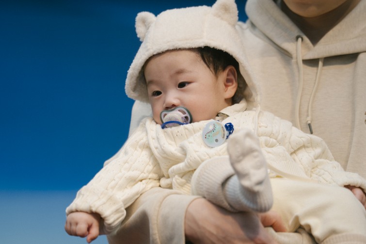 YTo1ODp7czo4OiJGaWxlTmFtZSI7czo0MDoiOTkwN2E4ZjAtNDdiZC00MjcwLTg3ZmItZGFiNzdiNDNmODk0LmpwZyI7czoxMjoiRmlsZURhdGVUaW1lIjtpOjE3NjQ4Mjk3NTA7czo4OiJGaWxlU2l6ZSI7aToxMTY0NjcyO3M6ODoiRmlsZVR5cGUiO2k6MjtzOjg6Ik1pbWVUeXBlIjtzOjEwOiJpbWFnZS9qcGVnIjtzOjEzOiJTZWN0aW9uc0ZvdW5kIjtzOjMwOiJBTllfVEFHLCBJRkQwLCBUSFVNQk5BSUwsIEVYSUYiO3M6ODoiQ09NUFVURUQiO2E6OTp7czo0OiJodG1sIjtzOjI2OiJ3aWR0aD0iMTcwOCIgaGVpZ2h0PSIxMTM5IiI7czo2OiJIZWlnaHQiO2k6MTEzOTtzOjU6IldpZHRoIjtpOjE3MDg7czo3OiJJc0NvbG9yIjtpOjE7czoxNzoiQnl0ZU9yZGVyTW90b3JvbGEiO2k6MDtzOjE1OiJBcGVydHVyZUZOdW1iZXIiO3M6NToiZi80LjAiO3M6OToiQ29weXJpZ2h0IjtzOjQ6IllBQkMiO3M6MTg6IlRodW1ibmFpbC5GaWxlVHlwZSI7aToyO3M6MTg6IlRodW1ibmFpbC5NaW1lVHlwZSI7czoxMDoiaW1hZ2UvanBlZyI7fXM6NDoiTWFrZSI7czo0OiJTT05ZIjtzOjU6Ik1vZGVsIjtzOjg6IklMQ0UtN000IjtzOjExOiJYUmVzb2x1dGlvbiI7czo1OiIyNDAvMSI7czoxMToiWVJlc29sdXRpb24iO3M6NToiMjQwLzEiO3M6MTQ6IlJlc29sdXRpb25Vbml0IjtpOjI7czo4OiJTb2Z0d2FyZSI7czo1MjoiQWRvYmUgUGhvdG9zaG9wIExpZ2h0cm9vbSBDbGFzc2ljIDE1LjAuMSAoTWFjaW50b3NoKSI7czo4OiJEYXRlVGltZSI7czoxOToiMjAyNToxMjowNCAxNToyNzoxMiI7czo2OiJBcnRpc3QiO3M6NzoiWUFCQ19TRyI7czo5OiJDb3B5cmlnaHQiO3M6NDoiWUFCQyI7czoxNjoiRXhpZl9JRkRfUG9pbnRlciI7aToyNTQ7czo5OiJUSFVNQk5BSUwiO2E6Njp7czoxMToiQ29tcHJlc3Npb24iO2k6NjtzOjExOiJYUmVzb2x1dGlvbiI7czo0OiI3Mi8xIjtzOjExOiJZUmVzb2x1dGlvbiI7czo0OiI3Mi8xIjtzOjE0OiJSZXNvbHV0aW9uVW5pdCI7aToyO3M6MjE6IkpQRUdJbnRlcmNoYW5nZUZvcm1hdCI7aToxMDQwO3M6Mjc6IkpQRUdJbnRlcmNoYW5nZUZvcm1hdExlbmd0aCI7aToxMDg0NTt9czoxMjoiRXhwb3N1cmVUaW1lIjtzOjU6IjEvMjAwIjtzOjc6IkZOdW1iZXIiO3M6MzoiNC8xIjtzOjE1OiJFeHBvc3VyZVByb2dyYW0iO2k6MTtzOjE1OiJJU09TcGVlZFJhdGluZ3MiO2k6MzIwO3M6MTk6IlVuZGVmaW5lZFRhZzoweDg4MzAiO2k6MjtzOjE5OiJVbmRlZmluZWRUYWc6MHg4ODMyIjtpOjMyMDtzOjExOiJFeGlmVmVyc2lvbiI7czo0OiIwMjMyIjtzOjE2OiJEYXRlVGltZU9yaWdpbmFsIjtzOjE5OiIyMDI1OjExOjMwIDEwOjI2OjMxIjtzOjE3OiJEYXRlVGltZURpZ2l0aXplZCI7czoxOToiMjAyNToxMTozMCAxMDoyNjozMSI7czoxOToiVW5kZWZpbmVkVGFnOjB4OTAxMCI7czo2OiIrMDk6MDAiO3M6MTk6IlVuZGVmaW5lZFRhZzoweDkwMTEiO3M6NjoiKzA5OjAwIjtzOjE5OiJVbmRlZmluZWRUYWc6MHg5MDEyIjtzOjY6IiswOTowMCI7czoxNzoiU2h1dHRlclNwZWVkVmFsdWUiO3M6MTU6Ijc2NDM4NTYvMTAwMDAwMCI7czoxMzoiQXBlcnR1cmVWYWx1ZSI7czozOiI0LzEiO3M6MTU6IkJyaWdodG5lc3NWYWx1ZSI7czo5OiI5NzU0LzI1NjAiO3M6MTc6IkV4cG9zdXJlQmlhc1ZhbHVlIjtzOjQ6IjAvMTAiO3M6MTY6Ik1heEFwZXJ0dXJlVmFsdWUiO3M6ODoiMTAyNC8yNTYiO3M6MTI6Ik1ldGVyaW5nTW9kZSI7aTo1O3M6MTE6IkxpZ2h0U291cmNlIjtpOjA7czo1OiJGbGFzaCI7aToxMztzOjExOiJGb2NhbExlbmd0aCI7czo3OiIxODgwLzEwIjtzOjE4OiJTdWJTZWNUaW1lT3JpZ2luYWwiO3M6MzoiMTM4IjtzOjE5OiJTdWJTZWNUaW1lRGlnaXRpemVkIjtzOjM6IjEzOCI7czoxMDoiQ29sb3JTcGFjZSI7aTo2NTUzNTtzOjIxOiJGb2NhbFBsYW5lWFJlc29sdXRpb24iO3M6MTQ6IjY0NDQ5MzM5LzMyNzY4IjtzOjIxOiJGb2NhbFBsYW5lWVJlc29sdXRpb24iO3M6MTQ6IjY0NDQ5MzM5LzMyNzY4IjtzOjI0OiJGb2NhbFBsYW5lUmVzb2x1dGlvblVuaXQiO2k6MztzOjEwOiJGaWxlU291cmNlIjtzOjE6IgMiO3M6OToiU2NlbmVUeXBlIjtzOjE6IgEiO3M6MTQ6IkN1c3RvbVJlbmRlcmVkIjtpOjA7czoxMjoiRXhwb3N1cmVNb2RlIjtpOjE7czoxMjoiV2hpdGVCYWxhbmNlIjtpOjE7czoxNjoiRGlnaXRhbFpvb21SYXRpbyI7czo1OiIxNi8xNiI7czoyMToiRm9jYWxMZW5ndGhJbjM1bW1GaWxtIjtpOjE4ODtzOjE2OiJTY2VuZUNhcHR1cmVUeXBlIjtpOjA7czo4OiJDb250cmFzdCI7aTowO3M6MTA6IlNhdHVyYXRpb24iO2k6MDtzOjk6IlNoYXJwbmVzcyI7aTowO3M6MTk6IlVuZGVmaW5lZFRhZzoweEE0MzIiO2E6NDp7aTowO3M6NjoiNzAwLzEwIjtpOjE7czo3OiIyMDAwLzEwIjtpOjI7czo1OiI0MC8xMCI7aTozO3M6NToiNDAvMTAiO31zOjE5OiJVbmRlZmluZWRUYWc6MHhBNDM0IjtzOjIwOiJGRSA3MC0yMDBtbSBGNCBHIE9TUyI7fQ==