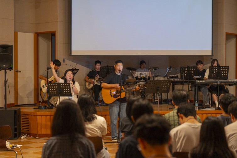 YTo1ODp7czo4OiJGaWxlTmFtZSI7czo0MDoiOTlkM2RmN2UtYTk2Ni00ZmM3LTg0ZDMtN2M3YzBkYzMyOGE2LmpwZyI7czoxMjoiRmlsZURhdGVUaW1lIjtpOjE3NTEzMzQwMzA7czo4OiJGaWxlU2l6ZSI7aToxMzYwMDA3O3M6ODoiRmlsZVR5cGUiO2k6MjtzOjg6Ik1pbWVUeXBlIjtzOjEwOiJpbWFnZS9qcGVnIjtzOjEzOiJTZWN0aW9uc0ZvdW5kIjtzOjMwOiJBTllfVEFHLCBJRkQwLCBUSFVNQk5BSUwsIEVYSUYiO3M6ODoiQ09NUFVURUQiO2E6OTp7czo0OiJodG1sIjtzOjI2OiJ3aWR0aD0iMTc1MiIgaGVpZ2h0PSIxMTY4IiI7czo2OiJIZWlnaHQiO2k6MTE2ODtzOjU6IldpZHRoIjtpOjE3NTI7czo3OiJJc0NvbG9yIjtpOjE7czoxNzoiQnl0ZU9yZGVyTW90b3JvbGEiO2k6MDtzOjE1OiJBcGVydHVyZUZOdW1iZXIiO3M6NToiZi8yLjgiO3M6OToiQ29weXJpZ2h0IjtzOjQ6IllBQkMiO3M6MTg6IlRodW1ibmFpbC5GaWxlVHlwZSI7aToyO3M6MTg6IlRodW1ibmFpbC5NaW1lVHlwZSI7czoxMDoiaW1hZ2UvanBlZyI7fXM6NDoiTWFrZSI7czo0OiJTT05ZIjtzOjU6Ik1vZGVsIjtzOjg6IklMQ0UtN000IjtzOjExOiJYUmVzb2x1dGlvbiI7czo1OiIyNDAvMSI7czoxMToiWVJlc29sdXRpb24iO3M6NToiMjQwLzEiO3M6MTQ6IlJlc29sdXRpb25Vbml0IjtpOjI7czo4OiJTb2Z0d2FyZSI7czo1MDoiQWRvYmUgUGhvdG9zaG9wIExpZ2h0cm9vbSBDbGFzc2ljIDE0LjQgKE1hY2ludG9zaCkiO3M6ODoiRGF0ZVRpbWUiO3M6MTk6IjIwMjU6MDc6MDEgMTA6MzE6MTYiO3M6NjoiQXJ0aXN0IjtzOjc6IllBQkNfU0ciO3M6OToiQ29weXJpZ2h0IjtzOjQ6IllBQkMiO3M6MTY6IkV4aWZfSUZEX1BvaW50ZXIiO2k6MjUyO3M6OToiVEhVTUJOQUlMIjthOjY6e3M6MTE6IkNvbXByZXNzaW9uIjtpOjY7czoxMToiWFJlc29sdXRpb24iO3M6NDoiNzIvMSI7czoxMToiWVJlc29sdXRpb24iO3M6NDoiNzIvMSI7czoxNDoiUmVzb2x1dGlvblVuaXQiO2k6MjtzOjIxOiJKUEVHSW50ZXJjaGFuZ2VGb3JtYXQiO2k6MTAzODtzOjI3OiJKUEVHSW50ZXJjaGFuZ2VGb3JtYXRMZW5ndGgiO2k6MTM4MzQ7fXM6MTI6IkV4cG9zdXJlVGltZSI7czo0OiIxLzYwIjtzOjc6IkZOdW1iZXIiO3M6NToiMjgvMTAiO3M6MTU6IkV4cG9zdXJlUHJvZ3JhbSI7aToxO3M6MTU6IklTT1NwZWVkUmF0aW5ncyI7aTo2NDA7czoxOToiVW5kZWZpbmVkVGFnOjB4ODgzMCI7aToyO3M6MTk6IlVuZGVmaW5lZFRhZzoweDg4MzIiO2k6NjQwO3M6MTE6IkV4aWZWZXJzaW9uIjtzOjQ6IjAyMzIiO3M6MTY6IkRhdGVUaW1lT3JpZ2luYWwiO3M6MTk6IjIwMjU6MDY6MjggMjA6MjI6NDMiO3M6MTc6IkRhdGVUaW1lRGlnaXRpemVkIjtzOjE5OiIyMDI1OjA2OjI4IDIwOjIyOjQzIjtzOjE5OiJVbmRlZmluZWRUYWc6MHg5MDEwIjtzOjY6IiswOTowMCI7czoxOToiVW5kZWZpbmVkVGFnOjB4OTAxMSI7czo2OiIrMDk6MDAiO3M6MTk6IlVuZGVmaW5lZFRhZzoweDkwMTIiO3M6NjoiKzA5OjAwIjtzOjE3OiJTaHV0dGVyU3BlZWRWYWx1ZSI7czoxNToiNTkwNjg5MS8xMDAwMDAwIjtzOjEzOiJBcGVydHVyZVZhbHVlIjtzOjE1OiIyOTcwODU0LzEwMDAwMDAiO3M6MTU6IkJyaWdodG5lc3NWYWx1ZSI7czoxMDoiLTI5ODYvMjU2MCI7czoxNzoiRXhwb3N1cmVCaWFzVmFsdWUiO3M6NDoiMC8xMCI7czoxNjoiTWF4QXBlcnR1cmVWYWx1ZSI7czo3OiI3NjAvMjU2IjtzOjEyOiJNZXRlcmluZ01vZGUiO2k6NTtzOjExOiJMaWdodFNvdXJjZSI7aTowO3M6NToiRmxhc2giO2k6MTY7czoxMToiRm9jYWxMZW5ndGgiO3M6NjoiNzAwLzEwIjtzOjE4OiJTdWJTZWNUaW1lT3JpZ2luYWwiO3M6MzoiMTc1IjtzOjE5OiJTdWJTZWNUaW1lRGlnaXRpemVkIjtzOjM6IjE3NSI7czoxMDoiQ29sb3JTcGFjZSI7aTo2NTUzNTtzOjIxOiJGb2NhbFBsYW5lWFJlc29sdXRpb24iO3M6MTQ6IjY0NDQ5MzM5LzMyNzY4IjtzOjIxOiJGb2NhbFBsYW5lWVJlc29sdXRpb24iO3M6MTQ6IjY0NDQ5MzM5LzMyNzY4IjtzOjI0OiJGb2NhbFBsYW5lUmVzb2x1dGlvblVuaXQiO2k6MztzOjEwOiJGaWxlU291cmNlIjtzOjE6IgMiO3M6OToiU2NlbmVUeXBlIjtzOjE6IgEiO3M6MTQ6IkN1c3RvbVJlbmRlcmVkIjtpOjA7czoxMjoiRXhwb3N1cmVNb2RlIjtpOjE7czoxMjoiV2hpdGVCYWxhbmNlIjtpOjE7czoxNjoiRGlnaXRhbFpvb21SYXRpbyI7czo1OiIxNi8xNiI7czoyMToiRm9jYWxMZW5ndGhJbjM1bW1GaWxtIjtpOjcwO3M6MTY6IlNjZW5lQ2FwdHVyZVR5cGUiO2k6MDtzOjg6IkNvbnRyYXN0IjtpOjA7czoxMDoiU2F0dXJhdGlvbiI7aTowO3M6OToiU2hhcnBuZXNzIjtpOjA7czoxOToiVW5kZWZpbmVkVGFnOjB4QTQzMiI7YTo0OntpOjA7czo2OiIyNDAvMTAiO2k6MTtzOjY6IjcwMC8xMCI7aToyO3M6NToiMjgvMTAiO2k6MztzOjU6IjI4LzEwIjt9czoxOToiVW5kZWZpbmVkVGFnOjB4QTQzNCI7czoyMToiRkUgMjQtNzBtbSBGMi44IEdNIElJIjt9