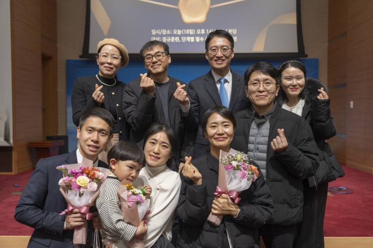 YTo1ODp7czo4OiJGaWxlTmFtZSI7czo0MDoiOWZhMmM3M2YtY2FiNS00MTI0LWFhNTgtZmUxYTZkMTA2N2M0LmpwZyI7czoxMjoiRmlsZURhdGVUaW1lIjtpOjE3Njg4ODY1ODg7czo4OiJGaWxlU2l6ZSI7aToxMjYyNDQyO3M6ODoiRmlsZVR5cGUiO2k6MjtzOjg6Ik1pbWVUeXBlIjtzOjEwOiJpbWFnZS9qcGVnIjtzOjEzOiJTZWN0aW9uc0ZvdW5kIjtzOjMwOiJBTllfVEFHLCBJRkQwLCBUSFVNQk5BSUwsIEVYSUYiO3M6ODoiQ09NUFVURUQiO2E6OTp7czo0OiJodG1sIjtzOjI2OiJ3aWR0aD0iMTc0OCIgaGVpZ2h0PSIxMTY1IiI7czo2OiJIZWlnaHQiO2k6MTE2NTtzOjU6IldpZHRoIjtpOjE3NDg7czo3OiJJc0NvbG9yIjtpOjE7czoxNzoiQnl0ZU9yZGVyTW90b3JvbGEiO2k6MDtzOjE1OiJBcGVydHVyZUZOdW1iZXIiO3M6NToiZi80LjAiO3M6OToiQ29weXJpZ2h0IjtzOjQ6IllBQkMiO3M6MTg6IlRodW1ibmFpbC5GaWxlVHlwZSI7aToyO3M6MTg6IlRodW1ibmFpbC5NaW1lVHlwZSI7czoxMDoiaW1hZ2UvanBlZyI7fXM6NDoiTWFrZSI7czo0OiJTT05ZIjtzOjU6Ik1vZGVsIjtzOjg6IklMQ0UtN000IjtzOjExOiJYUmVzb2x1dGlvbiI7czo1OiIyNDAvMSI7czoxMToiWVJlc29sdXRpb24iO3M6NToiMjQwLzEiO3M6MTQ6IlJlc29sdXRpb25Vbml0IjtpOjI7czo4OiJTb2Z0d2FyZSI7czo1MjoiQWRvYmUgUGhvdG9zaG9wIExpZ2h0cm9vbSBDbGFzc2ljIDE0LjEuMSAoTWFjaW50b3NoKSI7czo4OiJEYXRlVGltZSI7czoxOToiMjAyNjowMToxOSAyMToyOToxMiI7czo2OiJBcnRpc3QiO3M6NzoiWUFCQ19TRyI7czo5OiJDb3B5cmlnaHQiO3M6NDoiWUFCQyI7czoxNjoiRXhpZl9JRkRfUG9pbnRlciI7aToyNTQ7czo5OiJUSFVNQk5BSUwiO2E6Njp7czoxMToiQ29tcHJlc3Npb24iO2k6NjtzOjExOiJYUmVzb2x1dGlvbiI7czo0OiI3Mi8xIjtzOjExOiJZUmVzb2x1dGlvbiI7czo0OiI3Mi8xIjtzOjE0OiJSZXNvbHV0aW9uVW5pdCI7aToyO3M6MjE6IkpQRUdJbnRlcmNoYW5nZUZvcm1hdCI7aToxMDQwO3M6Mjc6IkpQRUdJbnRlcmNoYW5nZUZvcm1hdExlbmd0aCI7aToxNTYzNTt9czoxMjoiRXhwb3N1cmVUaW1lIjtzOjU6IjEvMTAwIjtzOjc6IkZOdW1iZXIiO3M6MzoiNC8xIjtzOjE1OiJFeHBvc3VyZVByb2dyYW0iO2k6MTtzOjE1OiJJU09TcGVlZFJhdGluZ3MiO2k6MTI1O3M6MTk6IlVuZGVmaW5lZFRhZzoweDg4MzAiO2k6MjtzOjE5OiJVbmRlZmluZWRUYWc6MHg4ODMyIjtpOjEyNTtzOjExOiJFeGlmVmVyc2lvbiI7czo0OiIwMjMyIjtzOjE2OiJEYXRlVGltZU9yaWdpbmFsIjtzOjE5OiIyMDI2OjAxOjE4IDE1OjA1OjQxIjtzOjE3OiJEYXRlVGltZURpZ2l0aXplZCI7czoxOToiMjAyNjowMToxOCAxNTowNTo0MSI7czoxOToiVW5kZWZpbmVkVGFnOjB4OTAxMCI7czo2OiIrMDk6MDAiO3M6MTk6IlVuZGVmaW5lZFRhZzoweDkwMTEiO3M6NjoiKzA5OjAwIjtzOjE5OiJVbmRlZmluZWRUYWc6MHg5MDEyIjtzOjY6IiswOTowMCI7czoxNzoiU2h1dHRlclNwZWVkVmFsdWUiO3M6MTU6IjY2NDM4NTYvMTAwMDAwMCI7czoxMzoiQXBlcnR1cmVWYWx1ZSI7czozOiI0LzEiO3M6MTU6IkJyaWdodG5lc3NWYWx1ZSI7czo5OiI3NDI0LzI1NjAiO3M6MTc6IkV4cG9zdXJlQmlhc1ZhbHVlIjtzOjQ6IjAvMTAiO3M6MTY6Ik1heEFwZXJ0dXJlVmFsdWUiO3M6NzoiNzYwLzI1NiI7czoxMjoiTWV0ZXJpbmdNb2RlIjtpOjU7czoxMToiTGlnaHRTb3VyY2UiO2k6MjU1O3M6NToiRmxhc2giO2k6MTM7czoxMToiRm9jYWxMZW5ndGgiO3M6NjoiMzIwLzEwIjtzOjE4OiJTdWJTZWNUaW1lT3JpZ2luYWwiO3M6MzoiMzQ1IjtzOjE5OiJTdWJTZWNUaW1lRGlnaXRpemVkIjtzOjM6IjM0NSI7czoxMDoiQ29sb3JTcGFjZSI7aTo2NTUzNTtzOjIxOiJGb2NhbFBsYW5lWFJlc29sdXRpb24iO3M6MTQ6IjY0NDQ5MzM5LzMyNzY4IjtzOjIxOiJGb2NhbFBsYW5lWVJlc29sdXRpb24iO3M6MTQ6IjY0NDQ5MzM5LzMyNzY4IjtzOjI0OiJGb2NhbFBsYW5lUmVzb2x1dGlvblVuaXQiO2k6MztzOjEwOiJGaWxlU291cmNlIjtzOjE6IgMiO3M6OToiU2NlbmVUeXBlIjtzOjE6IgEiO3M6MTQ6IkN1c3RvbVJlbmRlcmVkIjtpOjA7czoxMjoiRXhwb3N1cmVNb2RlIjtpOjE7czoxMjoiV2hpdGVCYWxhbmNlIjtpOjE7czoxNjoiRGlnaXRhbFpvb21SYXRpbyI7czo1OiIxNi8xNiI7czoyMToiRm9jYWxMZW5ndGhJbjM1bW1GaWxtIjtpOjMyO3M6MTY6IlNjZW5lQ2FwdHVyZVR5cGUiO2k6MDtzOjg6IkNvbnRyYXN0IjtpOjE7czoxMDoiU2F0dXJhdGlvbiI7aToxO3M6OToiU2hhcnBuZXNzIjtpOjA7czoxOToiVW5kZWZpbmVkVGFnOjB4QTQzMiI7YTo0OntpOjA7czo2OiIyNDAvMTAiO2k6MTtzOjY6IjcwMC8xMCI7aToyO3M6NToiMjgvMTAiO2k6MztzOjU6IjI4LzEwIjt9czoxOToiVW5kZWZpbmVkVGFnOjB4QTQzNCI7czoyMToiRkUgMjQtNzBtbSBGMi44IEdNIElJIjt9