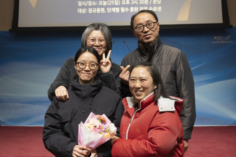 YTo1ODp7czo4OiJGaWxlTmFtZSI7czo0MDoiYTA5NTZiMzItM2U0YS00OGVmLWJmMDgtNTU0YjViOThmZTU3LmpwZyI7czoxMjoiRmlsZURhdGVUaW1lIjtpOjE3Njk1NzgyMTc7czo4OiJGaWxlU2l6ZSI7aTo0MTEyODE7czo4OiJGaWxlVHlwZSI7aToyO3M6ODoiTWltZVR5cGUiO3M6MTA6ImltYWdlL2pwZWciO3M6MTM6IlNlY3Rpb25zRm91bmQiO3M6MzA6IkFOWV9UQUcsIElGRDAsIFRIVU1CTkFJTCwgRVhJRiI7czo4OiJDT01QVVRFRCI7YTo5OntzOjQ6Imh0bWwiO3M6MjQ6IndpZHRoPSI5ODAiIGhlaWdodD0iNjUzIiI7czo2OiJIZWlnaHQiO2k6NjUzO3M6NToiV2lkdGgiO2k6OTgwO3M6NzoiSXNDb2xvciI7aToxO3M6MTc6IkJ5dGVPcmRlck1vdG9yb2xhIjtpOjA7czoxNToiQXBlcnR1cmVGTnVtYmVyIjtzOjU6ImYvMy4yIjtzOjk6IkNvcHlyaWdodCI7czo0OiJZQUJDIjtzOjE4OiJUaHVtYm5haWwuRmlsZVR5cGUiO2k6MjtzOjE4OiJUaHVtYm5haWwuTWltZVR5cGUiO3M6MTA6ImltYWdlL2pwZWciO31zOjQ6Ik1ha2UiO3M6NDoiU09OWSI7czo1OiJNb2RlbCI7czo4OiJJTENFLTdNNCI7czoxMToiWFJlc29sdXRpb24iO3M6NToiMjQwLzEiO3M6MTE6IllSZXNvbHV0aW9uIjtzOjU6IjI0MC8xIjtzOjE0OiJSZXNvbHV0aW9uVW5pdCI7aToyO3M6ODoiU29mdHdhcmUiO3M6NTI6IkFkb2JlIFBob3Rvc2hvcCBMaWdodHJvb20gQ2xhc3NpYyAxNS4xLjEgKE1hY2ludG9zaCkiO3M6ODoiRGF0ZVRpbWUiO3M6MTk6IjIwMjY6MDE6MjggMTQ6Mjg6NDkiO3M6NjoiQXJ0aXN0IjtzOjc6IllBQkNfU0ciO3M6OToiQ29weXJpZ2h0IjtzOjQ6IllBQkMiO3M6MTY6IkV4aWZfSUZEX1BvaW50ZXIiO2k6MjU0O3M6OToiVEhVTUJOQUlMIjthOjY6e3M6MTE6IkNvbXByZXNzaW9uIjtpOjY7czoxMToiWFJlc29sdXRpb24iO3M6NDoiNzIvMSI7czoxMToiWVJlc29sdXRpb24iO3M6NDoiNzIvMSI7czoxNDoiUmVzb2x1dGlvblVuaXQiO2k6MjtzOjIxOiJKUEVHSW50ZXJjaGFuZ2VGb3JtYXQiO2k6MTA0MDtzOjI3OiJKUEVHSW50ZXJjaGFuZ2VGb3JtYXRMZW5ndGgiO2k6MTQzOTA7fXM6MTI6IkV4cG9zdXJlVGltZSI7czo1OiIxLzEwMCI7czo3OiJGTnVtYmVyIjtzOjU6IjMyLzEwIjtzOjE1OiJFeHBvc3VyZVByb2dyYW0iO2k6MTtzOjE1OiJJU09TcGVlZFJhdGluZ3MiO2k6NjQ7czoxOToiVW5kZWZpbmVkVGFnOjB4ODgzMCI7aToyO3M6MTk6IlVuZGVmaW5lZFRhZzoweDg4MzIiO2k6NjQ7czoxMToiRXhpZlZlcnNpb24iO3M6NDoiMDIzMiI7czoxNjoiRGF0ZVRpbWVPcmlnaW5hbCI7czoxOToiMjAyNjowMToyNSAxNjo0MToyMCI7czoxNzoiRGF0ZVRpbWVEaWdpdGl6ZWQiO3M6MTk6IjIwMjY6MDE6MjUgMTY6NDE6MjAiO3M6MTk6IlVuZGVmaW5lZFRhZzoweDkwMTAiO3M6NjoiKzA5OjAwIjtzOjE5OiJVbmRlZmluZWRUYWc6MHg5MDExIjtzOjY6IiswOTowMCI7czoxOToiVW5kZWZpbmVkVGFnOjB4OTAxMiI7czo2OiIrMDk6MDAiO3M6MTc6IlNodXR0ZXJTcGVlZFZhbHVlIjtzOjE1OiI2NjQzODU2LzEwMDAwMDAiO3M6MTM6IkFwZXJ0dXJlVmFsdWUiO3M6MTU6IjMzNTYxNDQvMTAwMDAwMCI7czoxNToiQnJpZ2h0bmVzc1ZhbHVlIjtzOjk6IjgyMTQvMjU2MCI7czoxNzoiRXhwb3N1cmVCaWFzVmFsdWUiO3M6NDoiMC8xMCI7czoxNjoiTWF4QXBlcnR1cmVWYWx1ZSI7czo3OiI3NjAvMjU2IjtzOjEyOiJNZXRlcmluZ01vZGUiO2k6NTtzOjExOiJMaWdodFNvdXJjZSI7aTowO3M6NToiRmxhc2giO2k6MTM7czoxMToiRm9jYWxMZW5ndGgiO3M6NjoiMjcwLzEwIjtzOjE4OiJTdWJTZWNUaW1lT3JpZ2luYWwiO3M6MzoiNTU0IjtzOjE5OiJTdWJTZWNUaW1lRGlnaXRpemVkIjtzOjM6IjU1NCI7czoxMDoiQ29sb3JTcGFjZSI7aTo2NTUzNTtzOjIxOiJGb2NhbFBsYW5lWFJlc29sdXRpb24iO3M6MTQ6IjY0NDQ5MzM5LzMyNzY4IjtzOjIxOiJGb2NhbFBsYW5lWVJlc29sdXRpb24iO3M6MTQ6IjY0NDQ5MzM5LzMyNzY4IjtzOjI0OiJGb2NhbFBsYW5lUmVzb2x1dGlvblVuaXQiO2k6MztzOjEwOiJGaWxlU291cmNlIjtzOjE6IgMiO3M6OToiU2NlbmVUeXBlIjtzOjE6IgEiO3M6MTQ6IkN1c3RvbVJlbmRlcmVkIjtpOjA7czoxMjoiRXhwb3N1cmVNb2RlIjtpOjE7czoxMjoiV2hpdGVCYWxhbmNlIjtpOjA7czoxNjoiRGlnaXRhbFpvb21SYXRpbyI7czo1OiIxNi8xNiI7czoyMToiRm9jYWxMZW5ndGhJbjM1bW1GaWxtIjtpOjQwO3M6MTY6IlNjZW5lQ2FwdHVyZVR5cGUiO2k6MDtzOjg6IkNvbnRyYXN0IjtpOjE7czoxMDoiU2F0dXJhdGlvbiI7aToxO3M6OToiU2hhcnBuZXNzIjtpOjA7czoxOToiVW5kZWZpbmVkVGFnOjB4QTQzMiI7YTo0OntpOjA7czo2OiIyNDAvMTAiO2k6MTtzOjY6IjcwMC8xMCI7aToyO3M6NToiMjgvMTAiO2k6MztzOjU6IjI4LzEwIjt9czoxOToiVW5kZWZpbmVkVGFnOjB4QTQzNCI7czoyMToiRkUgMjQtNzBtbSBGMi44IEdNIElJIjt9