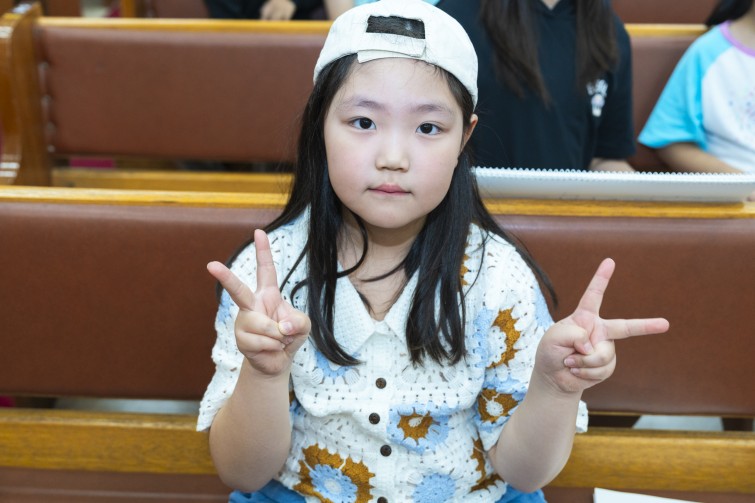 YTo1ODp7czo4OiJGaWxlTmFtZSI7czo0MDoiYTMxYjU4Y2MtMDYxOS00MzhmLWJlOWUtODAxYzVhODExZjFlLmpwZyI7czoxMjoiRmlsZURhdGVUaW1lIjtpOjE3NTg1OTgwNjU7czo4OiJGaWxlU2l6ZSI7aToyOTA0NDcyO3M6ODoiRmlsZVR5cGUiO2k6MjtzOjg6Ik1pbWVUeXBlIjtzOjEwOiJpbWFnZS9qcGVnIjtzOjEzOiJTZWN0aW9uc0ZvdW5kIjtzOjMwOiJBTllfVEFHLCBJRkQwLCBUSFVNQk5BSUwsIEVYSUYiO3M6ODoiQ09NUFVURUQiO2E6OTp7czo0OiJodG1sIjtzOjI2OiJ3aWR0aD0iMjcwOSIgaGVpZ2h0PSIxODA2IiI7czo2OiJIZWlnaHQiO2k6MTgwNjtzOjU6IldpZHRoIjtpOjI3MDk7czo3OiJJc0NvbG9yIjtpOjE7czoxNzoiQnl0ZU9yZGVyTW90b3JvbGEiO2k6MDtzOjE1OiJBcGVydHVyZUZOdW1iZXIiO3M6NToiZi80LjAiO3M6OToiQ29weXJpZ2h0IjtzOjQ6IllBQkMiO3M6MTg6IlRodW1ibmFpbC5GaWxlVHlwZSI7aToyO3M6MTg6IlRodW1ibmFpbC5NaW1lVHlwZSI7czoxMDoiaW1hZ2UvanBlZyI7fXM6NDoiTWFrZSI7czo0OiJTT05ZIjtzOjU6Ik1vZGVsIjtzOjg6IklMQ0UtN000IjtzOjExOiJYUmVzb2x1dGlvbiI7czo1OiIyNDAvMSI7czoxMToiWVJlc29sdXRpb24iO3M6NToiMjQwLzEiO3M6MTQ6IlJlc29sdXRpb25Vbml0IjtpOjI7czo4OiJTb2Z0d2FyZSI7czo1MjoiQWRvYmUgUGhvdG9zaG9wIExpZ2h0cm9vbSBDbGFzc2ljIDE0LjEuMSAoTWFjaW50b3NoKSI7czo4OiJEYXRlVGltZSI7czoxOToiMjAyNTowOToyMyAxMjoxODo0NSI7czo2OiJBcnRpc3QiO3M6NzoiWUFCQ19TRyI7czo5OiJDb3B5cmlnaHQiO3M6NDoiWUFCQyI7czoxNjoiRXhpZl9JRkRfUG9pbnRlciI7aToyNTQ7czo5OiJUSFVNQk5BSUwiO2E6Njp7czoxMToiQ29tcHJlc3Npb24iO2k6NjtzOjExOiJYUmVzb2x1dGlvbiI7czo0OiI3Mi8xIjtzOjExOiJZUmVzb2x1dGlvbiI7czo0OiI3Mi8xIjtzOjE0OiJSZXNvbHV0aW9uVW5pdCI7aToyO3M6MjE6IkpQRUdJbnRlcmNoYW5nZUZvcm1hdCI7aToxMDQwO3M6Mjc6IkpQRUdJbnRlcmNoYW5nZUZvcm1hdExlbmd0aCI7aToxNTcwMzt9czoxMjoiRXhwb3N1cmVUaW1lIjtzOjU6IjEvMTYwIjtzOjc6IkZOdW1iZXIiO3M6MzoiNC8xIjtzOjE1OiJFeHBvc3VyZVByb2dyYW0iO2k6MTtzOjE1OiJJU09TcGVlZFJhdGluZ3MiO2k6ODAwO3M6MTk6IlVuZGVmaW5lZFRhZzoweDg4MzAiO2k6MjtzOjE5OiJVbmRlZmluZWRUYWc6MHg4ODMyIjtpOjgwMDtzOjExOiJFeGlmVmVyc2lvbiI7czo0OiIwMjMyIjtzOjE2OiJEYXRlVGltZU9yaWdpbmFsIjtzOjE5OiIyMDI1OjA5OjIxIDE0OjIxOjM0IjtzOjE3OiJEYXRlVGltZURpZ2l0aXplZCI7czoxOToiMjAyNTowOToyMSAxNDoyMTozNCI7czoxOToiVW5kZWZpbmVkVGFnOjB4OTAxMCI7czo2OiIrMDk6MDAiO3M6MTk6IlVuZGVmaW5lZFRhZzoweDkwMTEiO3M6NjoiKzA5OjAwIjtzOjE5OiJVbmRlZmluZWRUYWc6MHg5MDEyIjtzOjY6IiswOTowMCI7czoxNzoiU2h1dHRlclNwZWVkVmFsdWUiO3M6MTU6IjczMjE5MjgvMTAwMDAwMCI7czoxMzoiQXBlcnR1cmVWYWx1ZSI7czozOiI0LzEiO3M6MTU6IkJyaWdodG5lc3NWYWx1ZSI7czo5OiI1ODM0LzI1NjAiO3M6MTc6IkV4cG9zdXJlQmlhc1ZhbHVlIjtzOjQ6IjAvMTAiO3M6MTY6Ik1heEFwZXJ0dXJlVmFsdWUiO3M6NzoiNzYwLzI1NiI7czoxMjoiTWV0ZXJpbmdNb2RlIjtpOjU7czoxMToiTGlnaHRTb3VyY2UiO2k6MjU1O3M6NToiRmxhc2giO2k6MTM7czoxMToiRm9jYWxMZW5ndGgiO3M6NjoiNDEwLzEwIjtzOjE4OiJTdWJTZWNUaW1lT3JpZ2luYWwiO3M6MzoiNDI5IjtzOjE5OiJTdWJTZWNUaW1lRGlnaXRpemVkIjtzOjM6IjQyOSI7czoxMDoiQ29sb3JTcGFjZSI7aTo2NTUzNTtzOjIxOiJGb2NhbFBsYW5lWFJlc29sdXRpb24iO3M6MTQ6IjY0NDQ5MzM5LzMyNzY4IjtzOjIxOiJGb2NhbFBsYW5lWVJlc29sdXRpb24iO3M6MTQ6IjY0NDQ5MzM5LzMyNzY4IjtzOjI0OiJGb2NhbFBsYW5lUmVzb2x1dGlvblVuaXQiO2k6MztzOjEwOiJGaWxlU291cmNlIjtzOjE6IgMiO3M6OToiU2NlbmVUeXBlIjtzOjE6IgEiO3M6MTQ6IkN1c3RvbVJlbmRlcmVkIjtpOjA7czoxMjoiRXhwb3N1cmVNb2RlIjtpOjE7czoxMjoiV2hpdGVCYWxhbmNlIjtpOjE7czoxNjoiRGlnaXRhbFpvb21SYXRpbyI7czo1OiIxNi8xNiI7czoyMToiRm9jYWxMZW5ndGhJbjM1bW1GaWxtIjtpOjQxO3M6MTY6IlNjZW5lQ2FwdHVyZVR5cGUiO2k6MDtzOjg6IkNvbnRyYXN0IjtpOjA7czoxMDoiU2F0dXJhdGlvbiI7aTowO3M6OToiU2hhcnBuZXNzIjtpOjA7czoxOToiVW5kZWZpbmVkVGFnOjB4QTQzMiI7YTo0OntpOjA7czo2OiIyNDAvMTAiO2k6MTtzOjY6IjcwMC8xMCI7aToyO3M6NToiMjgvMTAiO2k6MztzOjU6IjI4LzEwIjt9czoxOToiVW5kZWZpbmVkVGFnOjB4QTQzNCI7czoyMToiRkUgMjQtNzBtbSBGMi44IEdNIElJIjt9