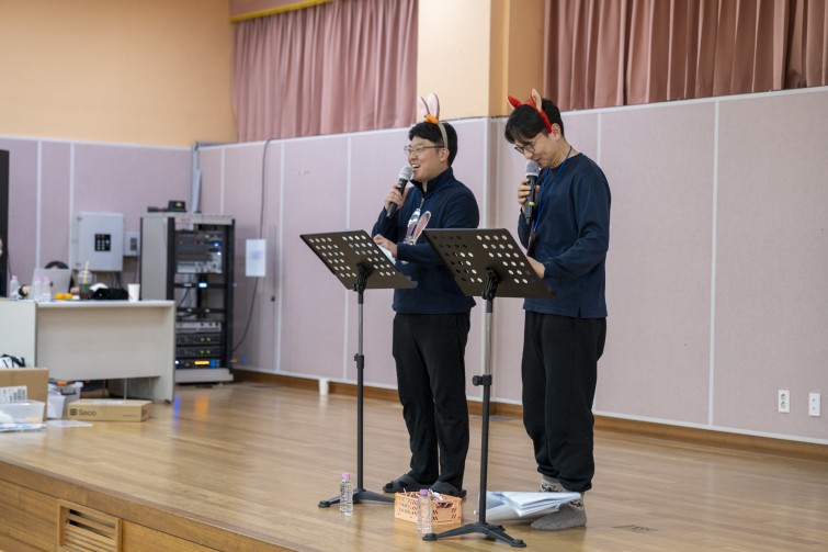 YTo1ODp7czo4OiJGaWxlTmFtZSI7czo0MDoiYTY0MjI0ZTItNjk5MS00NGNlLTg2NDQtYWY2NmMwYjViOTEyLmpwZyI7czoxMjoiRmlsZURhdGVUaW1lIjtpOjE3Njg0NTg3ODA7czo4OiJGaWxlU2l6ZSI7aToxMTYzMDA5O3M6ODoiRmlsZVR5cGUiO2k6MjtzOjg6Ik1pbWVUeXBlIjtzOjEwOiJpbWFnZS9qcGVnIjtzOjEzOiJTZWN0aW9uc0ZvdW5kIjtzOjMwOiJBTllfVEFHLCBJRkQwLCBUSFVNQk5BSUwsIEVYSUYiO3M6ODoiQ09NUFVURUQiO2E6OTp7czo0OiJodG1sIjtzOjI2OiJ3aWR0aD0iMTc1MiIgaGVpZ2h0PSIxMTY4IiI7czo2OiJIZWlnaHQiO2k6MTE2ODtzOjU6IldpZHRoIjtpOjE3NTI7czo3OiJJc0NvbG9yIjtpOjE7czoxNzoiQnl0ZU9yZGVyTW90b3JvbGEiO2k6MDtzOjE1OiJBcGVydHVyZUZOdW1iZXIiO3M6NToiZi8yLjgiO3M6OToiQ29weXJpZ2h0IjtzOjQ6IllBQkMiO3M6MTg6IlRodW1ibmFpbC5GaWxlVHlwZSI7aToyO3M6MTg6IlRodW1ibmFpbC5NaW1lVHlwZSI7czoxMDoiaW1hZ2UvanBlZyI7fXM6NDoiTWFrZSI7czo0OiJTT05ZIjtzOjU6Ik1vZGVsIjtzOjg6IklMQ0UtN000IjtzOjExOiJYUmVzb2x1dGlvbiI7czo1OiIyNDAvMSI7czoxMToiWVJlc29sdXRpb24iO3M6NToiMjQwLzEiO3M6MTQ6IlJlc29sdXRpb25Vbml0IjtpOjI7czo4OiJTb2Z0d2FyZSI7czo1MDoiQWRvYmUgUGhvdG9zaG9wIExpZ2h0cm9vbSBDbGFzc2ljIDE1LjEgKE1hY2ludG9zaCkiO3M6ODoiRGF0ZVRpbWUiO3M6MTk6IjIwMjY6MDE6MTUgMTU6MTk6MjUiO3M6NjoiQXJ0aXN0IjtzOjc6IllBQkNfU0ciO3M6OToiQ29weXJpZ2h0IjtzOjQ6IllBQkMiO3M6MTY6IkV4aWZfSUZEX1BvaW50ZXIiO2k6MjUyO3M6OToiVEhVTUJOQUlMIjthOjY6e3M6MTE6IkNvbXByZXNzaW9uIjtpOjY7czoxMToiWFJlc29sdXRpb24iO3M6NDoiNzIvMSI7czoxMToiWVJlc29sdXRpb24iO3M6NDoiNzIvMSI7czoxNDoiUmVzb2x1dGlvblVuaXQiO2k6MjtzOjIxOiJKUEVHSW50ZXJjaGFuZ2VGb3JtYXQiO2k6MTAzODtzOjI3OiJKUEVHSW50ZXJjaGFuZ2VGb3JtYXRMZW5ndGgiO2k6MTMyMjA7fXM6MTI6IkV4cG9zdXJlVGltZSI7czo1OiIxLzIwMCI7czo3OiJGTnVtYmVyIjtzOjU6IjI4LzEwIjtzOjE1OiJFeHBvc3VyZVByb2dyYW0iO2k6MTtzOjE1OiJJU09TcGVlZFJhdGluZ3MiO2k6MTI1MDtzOjE5OiJVbmRlZmluZWRUYWc6MHg4ODMwIjtpOjI7czoxOToiVW5kZWZpbmVkVGFnOjB4ODgzMiI7aToxMjUwO3M6MTE6IkV4aWZWZXJzaW9uIjtzOjQ6IjAyMzIiO3M6MTY6IkRhdGVUaW1lT3JpZ2luYWwiO3M6MTk6IjIwMjY6MDE6MTAgMTA6MjA6MzciO3M6MTc6IkRhdGVUaW1lRGlnaXRpemVkIjtzOjE5OiIyMDI2OjAxOjEwIDEwOjIwOjM3IjtzOjE5OiJVbmRlZmluZWRUYWc6MHg5MDEwIjtzOjY6IiswOTowMCI7czoxOToiVW5kZWZpbmVkVGFnOjB4OTAxMSI7czo2OiIrMDk6MDAiO3M6MTk6IlVuZGVmaW5lZFRhZzoweDkwMTIiO3M6NjoiKzA5OjAwIjtzOjE3OiJTaHV0dGVyU3BlZWRWYWx1ZSI7czoxNToiNzY0Mzg1Ni8xMDAwMDAwIjtzOjEzOiJBcGVydHVyZVZhbHVlIjtzOjE1OiIyOTcwODU0LzEwMDAwMDAiO3M6MTU6IkJyaWdodG5lc3NWYWx1ZSI7czo5OiI2MDY0LzI1NjAiO3M6MTc6IkV4cG9zdXJlQmlhc1ZhbHVlIjtzOjQ6IjAvMTAiO3M6MTY6Ik1heEFwZXJ0dXJlVmFsdWUiO3M6NzoiNzYwLzI1NiI7czoxMjoiTWV0ZXJpbmdNb2RlIjtpOjU7czoxMToiTGlnaHRTb3VyY2UiO2k6MDtzOjU6IkZsYXNoIjtpOjE2O3M6MTE6IkZvY2FsTGVuZ3RoIjtzOjY6IjcwMC8xMCI7czoxODoiU3ViU2VjVGltZU9yaWdpbmFsIjtzOjM6Ijc1NCI7czoxOToiU3ViU2VjVGltZURpZ2l0aXplZCI7czozOiI3NTQiO3M6MTA6IkNvbG9yU3BhY2UiO2k6NjU1MzU7czoyMToiRm9jYWxQbGFuZVhSZXNvbHV0aW9uIjtzOjE0OiI2NDQ0OTMzOS8zMjc2OCI7czoyMToiRm9jYWxQbGFuZVlSZXNvbHV0aW9uIjtzOjE0OiI2NDQ0OTMzOS8zMjc2OCI7czoyNDoiRm9jYWxQbGFuZVJlc29sdXRpb25Vbml0IjtpOjM7czoxMDoiRmlsZVNvdXJjZSI7czoxOiIDIjtzOjk6IlNjZW5lVHlwZSI7czoxOiIBIjtzOjE0OiJDdXN0b21SZW5kZXJlZCI7aTowO3M6MTI6IkV4cG9zdXJlTW9kZSI7aToxO3M6MTI6IldoaXRlQmFsYW5jZSI7aTowO3M6MTY6IkRpZ2l0YWxab29tUmF0aW8iO3M6NToiMTYvMTYiO3M6MjE6IkZvY2FsTGVuZ3RoSW4zNW1tRmlsbSI7aTo3MDtzOjE2OiJTY2VuZUNhcHR1cmVUeXBlIjtpOjA7czo4OiJDb250cmFzdCI7aToxO3M6MTA6IlNhdHVyYXRpb24iO2k6MTtzOjk6IlNoYXJwbmVzcyI7aTowO3M6MTk6IlVuZGVmaW5lZFRhZzoweEE0MzIiO2E6NDp7aTowO3M6NjoiMjQwLzEwIjtpOjE7czo2OiI3MDAvMTAiO2k6MjtzOjU6IjI4LzEwIjtpOjM7czo1OiIyOC8xMCI7fXM6MTk6IlVuZGVmaW5lZFRhZzoweEE0MzQiO3M6MjE6IkZFIDI0LTcwbW0gRjIuOCBHTSBJSSI7fQ==