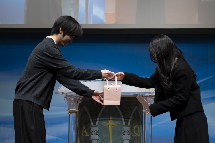 YTo1ODp7czo4OiJGaWxlTmFtZSI7czo0MDoiYTg4ZjJkNzEtYWU1My00OTllLWJhOWMtZWNhZTJmMzM2MTQzLmpwZyI7czoxMjoiRmlsZURhdGVUaW1lIjtpOjE3Njk1NzgyMTU7czo4OiJGaWxlU2l6ZSI7aTo4ODQzNjY7czo4OiJGaWxlVHlwZSI7aToyO3M6ODoiTWltZVR5cGUiO3M6MTA6ImltYWdlL2pwZWciO3M6MTM6IlNlY3Rpb25zRm91bmQiO3M6MzA6IkFOWV9UQUcsIElGRDAsIFRIVU1CTkFJTCwgRVhJRiI7czo4OiJDT01QVVRFRCI7YTo5OntzOjQ6Imh0bWwiO3M6MjY6IndpZHRoPSIxNzAxIiBoZWlnaHQ9IjExMzQiIjtzOjY6IkhlaWdodCI7aToxMTM0O3M6NToiV2lkdGgiO2k6MTcwMTtzOjc6IklzQ29sb3IiO2k6MTtzOjE3OiJCeXRlT3JkZXJNb3Rvcm9sYSI7aTowO3M6MTU6IkFwZXJ0dXJlRk51bWJlciI7czo1OiJmLzQuMCI7czo5OiJDb3B5cmlnaHQiO3M6NDoiWUFCQyI7czoxODoiVGh1bWJuYWlsLkZpbGVUeXBlIjtpOjI7czoxODoiVGh1bWJuYWlsLk1pbWVUeXBlIjtzOjEwOiJpbWFnZS9qcGVnIjt9czo0OiJNYWtlIjtzOjQ6IlNPTlkiO3M6NToiTW9kZWwiO3M6ODoiSUxDRS03TTQiO3M6MTE6IlhSZXNvbHV0aW9uIjtzOjU6IjI0MC8xIjtzOjExOiJZUmVzb2x1dGlvbiI7czo1OiIyNDAvMSI7czoxNDoiUmVzb2x1dGlvblVuaXQiO2k6MjtzOjg6IlNvZnR3YXJlIjtzOjUyOiJBZG9iZSBQaG90b3Nob3AgTGlnaHRyb29tIENsYXNzaWMgMTUuMS4xIChNYWNpbnRvc2gpIjtzOjg6IkRhdGVUaW1lIjtzOjE5OiIyMDI2OjAxOjI4IDE0OjI4OjM0IjtzOjY6IkFydGlzdCI7czo3OiJZQUJDX1NHIjtzOjk6IkNvcHlyaWdodCI7czo0OiJZQUJDIjtzOjE2OiJFeGlmX0lGRF9Qb2ludGVyIjtpOjI1NDtzOjk6IlRIVU1CTkFJTCI7YTo2OntzOjExOiJDb21wcmVzc2lvbiI7aTo2O3M6MTE6IlhSZXNvbHV0aW9uIjtzOjQ6IjcyLzEiO3M6MTE6IllSZXNvbHV0aW9uIjtzOjQ6IjcyLzEiO3M6MTQ6IlJlc29sdXRpb25Vbml0IjtpOjI7czoyMToiSlBFR0ludGVyY2hhbmdlRm9ybWF0IjtpOjEwNDA7czoyNzoiSlBFR0ludGVyY2hhbmdlRm9ybWF0TGVuZ3RoIjtpOjExMzU1O31zOjEyOiJFeHBvc3VyZVRpbWUiO3M6NToiMS8xNjAiO3M6NzoiRk51bWJlciI7czozOiI0LzEiO3M6MTU6IkV4cG9zdXJlUHJvZ3JhbSI7aToyO3M6MTU6IklTT1NwZWVkUmF0aW5ncyI7aTo4MDA7czoxOToiVW5kZWZpbmVkVGFnOjB4ODgzMCI7aToyO3M6MTk6IlVuZGVmaW5lZFRhZzoweDg4MzIiO2k6ODAwO3M6MTE6IkV4aWZWZXJzaW9uIjtzOjQ6IjAyMzIiO3M6MTY6IkRhdGVUaW1lT3JpZ2luYWwiO3M6MTk6IjIwMjY6MDE6MjUgMTY6MDM6MTEiO3M6MTc6IkRhdGVUaW1lRGlnaXRpemVkIjtzOjE5OiIyMDI2OjAxOjI1IDE2OjAzOjExIjtzOjE5OiJVbmRlZmluZWRUYWc6MHg5MDEwIjtzOjY6IiswOTowMCI7czoxOToiVW5kZWZpbmVkVGFnOjB4OTAxMSI7czo2OiIrMDk6MDAiO3M6MTk6IlVuZGVmaW5lZFRhZzoweDkwMTIiO3M6NjoiKzA5OjAwIjtzOjE3OiJTaHV0dGVyU3BlZWRWYWx1ZSI7czoxNToiNzMyMTkyOC8xMDAwMDAwIjtzOjEzOiJBcGVydHVyZVZhbHVlIjtzOjM6IjQvMSI7czoxNToiQnJpZ2h0bmVzc1ZhbHVlIjtzOjk6Ijg3MTQvMjU2MCI7czoxNzoiRXhwb3N1cmVCaWFzVmFsdWUiO3M6NDoiMC8xMCI7czoxNjoiTWF4QXBlcnR1cmVWYWx1ZSI7czo3OiI3NjAvMjU2IjtzOjEyOiJNZXRlcmluZ01vZGUiO2k6NTtzOjExOiJMaWdodFNvdXJjZSI7aTowO3M6NToiRmxhc2giO2k6MTY7czoxMToiRm9jYWxMZW5ndGgiO3M6NjoiNzAwLzEwIjtzOjE4OiJTdWJTZWNUaW1lT3JpZ2luYWwiO3M6MzoiODc2IjtzOjE5OiJTdWJTZWNUaW1lRGlnaXRpemVkIjtzOjM6Ijg3NiI7czoxMDoiQ29sb3JTcGFjZSI7aTo2NTUzNTtzOjIxOiJGb2NhbFBsYW5lWFJlc29sdXRpb24iO3M6MTQ6IjY0NDQ5MzM5LzMyNzY4IjtzOjIxOiJGb2NhbFBsYW5lWVJlc29sdXRpb24iO3M6MTQ6IjY0NDQ5MzM5LzMyNzY4IjtzOjI0OiJGb2NhbFBsYW5lUmVzb2x1dGlvblVuaXQiO2k6MztzOjEwOiJGaWxlU291cmNlIjtzOjE6IgMiO3M6OToiU2NlbmVUeXBlIjtzOjE6IgEiO3M6MTQ6IkN1c3RvbVJlbmRlcmVkIjtpOjA7czoxMjoiRXhwb3N1cmVNb2RlIjtpOjA7czoxMjoiV2hpdGVCYWxhbmNlIjtpOjA7czoxNjoiRGlnaXRhbFpvb21SYXRpbyI7czo1OiIxNi8xNiI7czoyMToiRm9jYWxMZW5ndGhJbjM1bW1GaWxtIjtpOjcwO3M6MTY6IlNjZW5lQ2FwdHVyZVR5cGUiO2k6MDtzOjg6IkNvbnRyYXN0IjtpOjA7czoxMDoiU2F0dXJhdGlvbiI7aTowO3M6OToiU2hhcnBuZXNzIjtpOjA7czoxOToiVW5kZWZpbmVkVGFnOjB4QTQzMiI7YTo0OntpOjA7czo2OiIyNDAvMTAiO2k6MTtzOjY6IjcwMC8xMCI7aToyO3M6NToiMjgvMTAiO2k6MztzOjU6IjI4LzEwIjt9czoxOToiVW5kZWZpbmVkVGFnOjB4QTQzNCI7czoyMToiRkUgMjQtNzBtbSBGMi44IEdNIElJIjt9