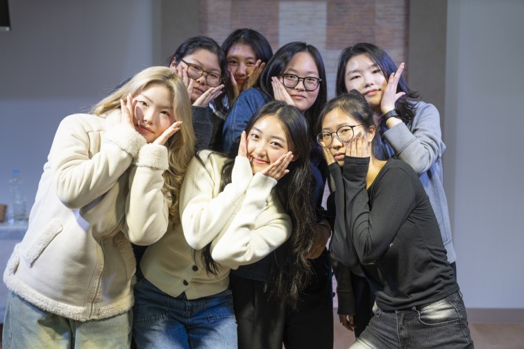 YTo1ODp7czo4OiJGaWxlTmFtZSI7czo0MDoiYWMzZDg4YzItZTE3NS00NmI4LWE1MmYtZDRhZmYxNzVkZmUyLmpwZyI7czoxMjoiRmlsZURhdGVUaW1lIjtpOjE3NjczMzM2NDI7czo4OiJGaWxlU2l6ZSI7aToxMjYzODcyO3M6ODoiRmlsZVR5cGUiO2k6MjtzOjg6Ik1pbWVUeXBlIjtzOjEwOiJpbWFnZS9qcGVnIjtzOjEzOiJTZWN0aW9uc0ZvdW5kIjtzOjMwOiJBTllfVEFHLCBJRkQwLCBUSFVNQk5BSUwsIEVYSUYiO3M6ODoiQ09NUFVURUQiO2E6OTp7czo0OiJodG1sIjtzOjI2OiJ3aWR0aD0iMTc1MiIgaGVpZ2h0PSIxMTY4IiI7czo2OiJIZWlnaHQiO2k6MTE2ODtzOjU6IldpZHRoIjtpOjE3NTI7czo3OiJJc0NvbG9yIjtpOjE7czoxNzoiQnl0ZU9yZGVyTW90b3JvbGEiO2k6MDtzOjE1OiJBcGVydHVyZUZOdW1iZXIiO3M6NToiZi8yLjgiO3M6OToiQ29weXJpZ2h0IjtzOjQ6IllBQkMiO3M6MTg6IlRodW1ibmFpbC5GaWxlVHlwZSI7aToyO3M6MTg6IlRodW1ibmFpbC5NaW1lVHlwZSI7czoxMDoiaW1hZ2UvanBlZyI7fXM6NDoiTWFrZSI7czo0OiJTT05ZIjtzOjU6Ik1vZGVsIjtzOjg6IklMQ0UtN000IjtzOjExOiJYUmVzb2x1dGlvbiI7czo1OiIyNDAvMSI7czoxMToiWVJlc29sdXRpb24iO3M6NToiMjQwLzEiO3M6MTQ6IlJlc29sdXRpb25Vbml0IjtpOjI7czo4OiJTb2Z0d2FyZSI7czo1MDoiQWRvYmUgUGhvdG9zaG9wIExpZ2h0cm9vbSBDbGFzc2ljIDE1LjEgKE1hY2ludG9zaCkiO3M6ODoiRGF0ZVRpbWUiO3M6MTk6IjIwMjY6MDE6MDIgMTQ6NTY6MjUiO3M6NjoiQXJ0aXN0IjtzOjc6IllBQkNfU0ciO3M6OToiQ29weXJpZ2h0IjtzOjQ6IllBQkMiO3M6MTY6IkV4aWZfSUZEX1BvaW50ZXIiO2k6MjUyO3M6OToiVEhVTUJOQUlMIjthOjY6e3M6MTE6IkNvbXByZXNzaW9uIjtpOjY7czoxMToiWFJlc29sdXRpb24iO3M6NDoiNzIvMSI7czoxMToiWVJlc29sdXRpb24iO3M6NDoiNzIvMSI7czoxNDoiUmVzb2x1dGlvblVuaXQiO2k6MjtzOjIxOiJKUEVHSW50ZXJjaGFuZ2VGb3JtYXQiO2k6MTAzODtzOjI3OiJKUEVHSW50ZXJjaGFuZ2VGb3JtYXRMZW5ndGgiO2k6MTQ1MDY7fXM6MTI6IkV4cG9zdXJlVGltZSI7czo0OiIxLzYwIjtzOjc6IkZOdW1iZXIiO3M6NToiMjgvMTAiO3M6MTU6IkV4cG9zdXJlUHJvZ3JhbSI7aToxO3M6MTU6IklTT1NwZWVkUmF0aW5ncyI7aToxMDA7czoxOToiVW5kZWZpbmVkVGFnOjB4ODgzMCI7aToyO3M6MTk6IlVuZGVmaW5lZFRhZzoweDg4MzIiO2k6MTAwO3M6MTE6IkV4aWZWZXJzaW9uIjtzOjQ6IjAyMzIiO3M6MTY6IkRhdGVUaW1lT3JpZ2luYWwiO3M6MTk6IjIwMjU6MTI6MzEgMjI6MDU6MDMiO3M6MTc6IkRhdGVUaW1lRGlnaXRpemVkIjtzOjE5OiIyMDI1OjEyOjMxIDIyOjA1OjAzIjtzOjE5OiJVbmRlZmluZWRUYWc6MHg5MDEwIjtzOjY6IiswOTowMCI7czoxOToiVW5kZWZpbmVkVGFnOjB4OTAxMSI7czo2OiIrMDk6MDAiO3M6MTk6IlVuZGVmaW5lZFRhZzoweDkwMTIiO3M6NjoiKzA5OjAwIjtzOjE3OiJTaHV0dGVyU3BlZWRWYWx1ZSI7czoxNToiNTkwNjg5MS8xMDAwMDAwIjtzOjEzOiJBcGVydHVyZVZhbHVlIjtzOjE1OiIyOTcwODU0LzEwMDAwMDAiO3M6MTU6IkJyaWdodG5lc3NWYWx1ZSI7czo5OiI5OTU0LzI1NjAiO3M6MTc6IkV4cG9zdXJlQmlhc1ZhbHVlIjtzOjQ6IjAvMTAiO3M6MTY6Ik1heEFwZXJ0dXJlVmFsdWUiO3M6NzoiNzYwLzI1NiI7czoxMjoiTWV0ZXJpbmdNb2RlIjtpOjU7czoxMToiTGlnaHRTb3VyY2UiO2k6MDtzOjU6IkZsYXNoIjtpOjE2O3M6MTE6IkZvY2FsTGVuZ3RoIjtzOjY6IjUyMC8xMCI7czoxODoiU3ViU2VjVGltZU9yaWdpbmFsIjtzOjM6IjcwMyI7czoxOToiU3ViU2VjVGltZURpZ2l0aXplZCI7czozOiI3MDMiO3M6MTA6IkNvbG9yU3BhY2UiO2k6NjU1MzU7czoyMToiRm9jYWxQbGFuZVhSZXNvbHV0aW9uIjtzOjE0OiI2NDQ0OTMzOS8zMjc2OCI7czoyMToiRm9jYWxQbGFuZVlSZXNvbHV0aW9uIjtzOjE0OiI2NDQ0OTMzOS8zMjc2OCI7czoyNDoiRm9jYWxQbGFuZVJlc29sdXRpb25Vbml0IjtpOjM7czoxMDoiRmlsZVNvdXJjZSI7czoxOiIDIjtzOjk6IlNjZW5lVHlwZSI7czoxOiIBIjtzOjE0OiJDdXN0b21SZW5kZXJlZCI7aTowO3M6MTI6IkV4cG9zdXJlTW9kZSI7aToxO3M6MTI6IldoaXRlQmFsYW5jZSI7aTowO3M6MTY6IkRpZ2l0YWxab29tUmF0aW8iO3M6NToiMTYvMTYiO3M6MjE6IkZvY2FsTGVuZ3RoSW4zNW1tRmlsbSI7aTo1MjtzOjE2OiJTY2VuZUNhcHR1cmVUeXBlIjtpOjA7czo4OiJDb250cmFzdCI7aTowO3M6MTA6IlNhdHVyYXRpb24iO2k6MDtzOjk6IlNoYXJwbmVzcyI7aTowO3M6MTk6IlVuZGVmaW5lZFRhZzoweEE0MzIiO2E6NDp7aTowO3M6NjoiMjQwLzEwIjtpOjE7czo2OiI3MDAvMTAiO2k6MjtzOjU6IjI4LzEwIjtpOjM7czo1OiIyOC8xMCI7fXM6MTk6IlVuZGVmaW5lZFRhZzoweEE0MzQiO3M6MjE6IkZFIDI0LTcwbW0gRjIuOCBHTSBJSSI7fQ==