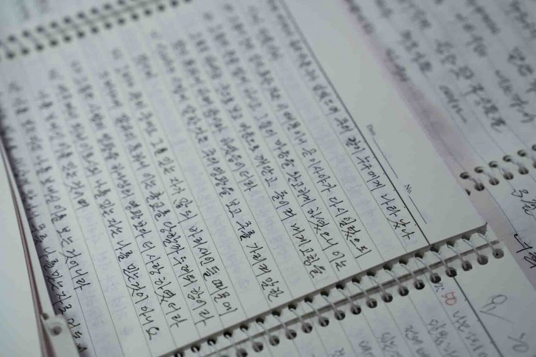 YTo1ODp7czo4OiJGaWxlTmFtZSI7czo0MDoiYWU0ZDRhZGQtYTk5NC00ZGM4LTgwZjUtODMyNzE3Y2Y4ZWE5LmpwZyI7czoxMjoiRmlsZURhdGVUaW1lIjtpOjE3NTg1OTU5NTI7czo4OiJGaWxlU2l6ZSI7aTo5NzMzMjtzOjg6IkZpbGVUeXBlIjtpOjI7czo4OiJNaW1lVHlwZSI7czoxMDoiaW1hZ2UvanBlZyI7czoxMzoiU2VjdGlvbnNGb3VuZCI7czozMDoiQU5ZX1RBRywgSUZEMCwgVEhVTUJOQUlMLCBFWElGIjtzOjg6IkNPTVBVVEVEIjthOjk6e3M6NDoiaHRtbCI7czoyNjoid2lkdGg9IjE3NTIiIGhlaWdodD0iMTE2OCIiO3M6NjoiSGVpZ2h0IjtpOjExNjg7czo1OiJXaWR0aCI7aToxNzUyO3M6NzoiSXNDb2xvciI7aToxO3M6MTc6IkJ5dGVPcmRlck1vdG9yb2xhIjtpOjA7czoxNToiQXBlcnR1cmVGTnVtYmVyIjtzOjU6ImYvNC4wIjtzOjk6IkNvcHlyaWdodCI7czo0OiJZQUJDIjtzOjE4OiJUaHVtYm5haWwuRmlsZVR5cGUiO2k6MjtzOjE4OiJUaHVtYm5haWwuTWltZVR5cGUiO3M6MTA6ImltYWdlL2pwZWciO31zOjQ6Ik1ha2UiO3M6NDoiU09OWSI7czo1OiJNb2RlbCI7czo4OiJJTENFLTdNNCI7czoxMToiWFJlc29sdXRpb24iO3M6NToiMjQwLzEiO3M6MTE6IllSZXNvbHV0aW9uIjtzOjU6IjI0MC8xIjtzOjE0OiJSZXNvbHV0aW9uVW5pdCI7aToyO3M6ODoiU29mdHdhcmUiO3M6NTI6IkFkb2JlIFBob3Rvc2hvcCBMaWdodHJvb20gQ2xhc3NpYyAxNC4xLjEgKE1hY2ludG9zaCkiO3M6ODoiRGF0ZVRpbWUiO3M6MTk6IjIwMjU6MDk6MjMgMTE6NTA6MDAiO3M6NjoiQXJ0aXN0IjtzOjc6IllBQkNfU0ciO3M6OToiQ29weXJpZ2h0IjtzOjQ6IllBQkMiO3M6MTY6IkV4aWZfSUZEX1BvaW50ZXIiO2k6MjU0O3M6OToiVEhVTUJOQUlMIjthOjY6e3M6MTE6IkNvbXByZXNzaW9uIjtpOjY7czoxMToiWFJlc29sdXRpb24iO3M6NDoiNzIvMSI7czoxMToiWVJlc29sdXRpb24iO3M6NDoiNzIvMSI7czoxNDoiUmVzb2x1dGlvblVuaXQiO2k6MjtzOjIxOiJKUEVHSW50ZXJjaGFuZ2VGb3JtYXQiO2k6MTA0MDtzOjI3OiJKUEVHSW50ZXJjaGFuZ2VGb3JtYXRMZW5ndGgiO2k6MTI3Mjc7fXM6MTI6IkV4cG9zdXJlVGltZSI7czo1OiIxLzEwMCI7czo3OiJGTnVtYmVyIjtzOjM6IjQvMSI7czoxNToiRXhwb3N1cmVQcm9ncmFtIjtpOjE7czoxNToiSVNPU3BlZWRSYXRpbmdzIjtpOjgwMDtzOjE5OiJVbmRlZmluZWRUYWc6MHg4ODMwIjtpOjI7czoxOToiVW5kZWZpbmVkVGFnOjB4ODgzMiI7aTo4MDA7czoxMToiRXhpZlZlcnNpb24iO3M6NDoiMDIzMiI7czoxNjoiRGF0ZVRpbWVPcmlnaW5hbCI7czoxOToiMjAyNTowOToxOSAwOTo1Mzo0MiI7czoxNzoiRGF0ZVRpbWVEaWdpdGl6ZWQiO3M6MTk6IjIwMjU6MDk6MTkgMDk6NTM6NDIiO3M6MTk6IlVuZGVmaW5lZFRhZzoweDkwMTAiO3M6NjoiKzA5OjAwIjtzOjE5OiJVbmRlZmluZWRUYWc6MHg5MDExIjtzOjY6IiswOTowMCI7czoxOToiVW5kZWZpbmVkVGFnOjB4OTAxMiI7czo2OiIrMDk6MDAiO3M6MTc6IlNodXR0ZXJTcGVlZFZhbHVlIjtzOjE1OiI2NjQzODU2LzEwMDAwMDAiO3M6MTM6IkFwZXJ0dXJlVmFsdWUiO3M6MzoiNC8xIjtzOjE1OiJCcmlnaHRuZXNzVmFsdWUiO3M6MTA6IjEwOTY0LzI1NjAiO3M6MTc6IkV4cG9zdXJlQmlhc1ZhbHVlIjtzOjQ6IjAvMTAiO3M6MTY6Ik1heEFwZXJ0dXJlVmFsdWUiO3M6NzoiNzYwLzI1NiI7czoxMjoiTWV0ZXJpbmdNb2RlIjtpOjU7czoxMToiTGlnaHRTb3VyY2UiO2k6MjU1O3M6NToiRmxhc2giO2k6MTY7czoxMToiRm9jYWxMZW5ndGgiO3M6NjoiNzAwLzEwIjtzOjE4OiJTdWJTZWNUaW1lT3JpZ2luYWwiO3M6MzoiNzc0IjtzOjE5OiJTdWJTZWNUaW1lRGlnaXRpemVkIjtzOjM6Ijc3NCI7czoxMDoiQ29sb3JTcGFjZSI7aTo2NTUzNTtzOjIxOiJGb2NhbFBsYW5lWFJlc29sdXRpb24iO3M6MTQ6IjY0NDQ5MzM5LzMyNzY4IjtzOjIxOiJGb2NhbFBsYW5lWVJlc29sdXRpb24iO3M6MTQ6IjY0NDQ5MzM5LzMyNzY4IjtzOjI0OiJGb2NhbFBsYW5lUmVzb2x1dGlvblVuaXQiO2k6MztzOjEwOiJGaWxlU291cmNlIjtzOjE6IgMiO3M6OToiU2NlbmVUeXBlIjtzOjE6IgEiO3M6MTQ6IkN1c3RvbVJlbmRlcmVkIjtpOjA7czoxMjoiRXhwb3N1cmVNb2RlIjtpOjE7czoxMjoiV2hpdGVCYWxhbmNlIjtpOjE7czoxNjoiRGlnaXRhbFpvb21SYXRpbyI7czo1OiIxNi8xNiI7czoyMToiRm9jYWxMZW5ndGhJbjM1bW1GaWxtIjtpOjcwO3M6MTY6IlNjZW5lQ2FwdHVyZVR5cGUiO2k6MDtzOjg6IkNvbnRyYXN0IjtpOjA7czoxMDoiU2F0dXJhdGlvbiI7aTowO3M6OToiU2hhcnBuZXNzIjtpOjA7czoxOToiVW5kZWZpbmVkVGFnOjB4QTQzMiI7YTo0OntpOjA7czo2OiIyNDAvMTAiO2k6MTtzOjY6IjcwMC8xMCI7aToyO3M6NToiMjgvMTAiO2k6MztzOjU6IjI4LzEwIjt9czoxOToiVW5kZWZpbmVkVGFnOjB4QTQzNCI7czoyMToiRkUgMjQtNzBtbSBGMi44IEdNIElJIjt9