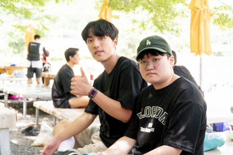 YTo1NDp7czo4OiJGaWxlTmFtZSI7czo0MDoiYjY3NDA4MGMtOGZiZi00NDgwLTgzYTMtMWJlN2UzODNiYmZkLmpwZyI7czoxMjoiRmlsZURhdGVUaW1lIjtpOjE3NTM3NjYwODM7czo4OiJGaWxlU2l6ZSI7aTo5MzM3MDc7czo4OiJGaWxlVHlwZSI7aToyO3M6ODoiTWltZVR5cGUiO3M6MTA6ImltYWdlL2pwZWciO3M6MTM6IlNlY3Rpb25zRm91bmQiO3M6MzA6IkFOWV9UQUcsIElGRDAsIFRIVU1CTkFJTCwgRVhJRiI7czo4OiJDT01QVVRFRCI7YTo4OntzOjQ6Imh0bWwiO3M6MjY6IndpZHRoPSIxNTAwIiBoZWlnaHQ9IjEwMDAiIjtzOjY6IkhlaWdodCI7aToxMDAwO3M6NToiV2lkdGgiO2k6MTUwMDtzOjc6IklzQ29sb3IiO2k6MTtzOjE3OiJCeXRlT3JkZXJNb3Rvcm9sYSI7aTowO3M6MTU6IkFwZXJ0dXJlRk51bWJlciI7czo1OiJmLzQuMCI7czoxODoiVGh1bWJuYWlsLkZpbGVUeXBlIjtpOjI7czoxODoiVGh1bWJuYWlsLk1pbWVUeXBlIjtzOjEwOiJpbWFnZS9qcGVnIjt9czo0OiJNYWtlIjtzOjQ6IlNPTlkiO3M6NToiTW9kZWwiO3M6OToiSUxDRS02NTAwIjtzOjExOiJYUmVzb2x1dGlvbiI7czo1OiIyNDAvMSI7czoxMToiWVJlc29sdXRpb24iO3M6NToiMjQwLzEiO3M6MTQ6IlJlc29sdXRpb25Vbml0IjtpOjI7czo4OiJTb2Z0d2FyZSI7czo1MDoiQWRvYmUgUGhvdG9zaG9wIExpZ2h0cm9vbSBDbGFzc2ljIDE0LjQgKE1hY2ludG9zaCkiO3M6ODoiRGF0ZVRpbWUiO3M6MTk6IjIwMjU6MDc6MjkgMTQ6MTQ6MjEiO3M6MTY6IkV4aWZfSUZEX1BvaW50ZXIiO2k6MjE0O3M6OToiVEhVTUJOQUlMIjthOjY6e3M6MTE6IkNvbXByZXNzaW9uIjtpOjY7czoxMToiWFJlc29sdXRpb24iO3M6NDoiNzIvMSI7czoxMToiWVJlc29sdXRpb24iO3M6NDoiNzIvMSI7czoxNDoiUmVzb2x1dGlvblVuaXQiO2k6MjtzOjIxOiJKUEVHSW50ZXJjaGFuZ2VGb3JtYXQiO2k6OTc4O3M6Mjc6IkpQRUdJbnRlcmNoYW5nZUZvcm1hdExlbmd0aCI7aToxNzM2MTt9czoxMjoiRXhwb3N1cmVUaW1lIjtzOjU6IjEvNTAwIjtzOjc6IkZOdW1iZXIiO3M6MzoiNC8xIjtzOjE1OiJFeHBvc3VyZVByb2dyYW0iO2k6MTtzOjE1OiJJU09TcGVlZFJhdGluZ3MiO2k6NTAwO3M6MTk6IlVuZGVmaW5lZFRhZzoweDg4MzAiO2k6MjtzOjE5OiJVbmRlZmluZWRUYWc6MHg4ODMyIjtpOjUwMDtzOjExOiJFeGlmVmVyc2lvbiI7czo0OiIwMjMxIjtzOjE2OiJEYXRlVGltZU9yaWdpbmFsIjtzOjE5OiIyMDI1OjA3OjI2IDEzOjE2OjIwIjtzOjE3OiJEYXRlVGltZURpZ2l0aXplZCI7czoxOToiMjAyNTowNzoyNiAxMzoxNjoyMCI7czoxOToiVW5kZWZpbmVkVGFnOjB4OTAxMCI7czo2OiIrMDk6MDAiO3M6MTk6IlVuZGVmaW5lZFRhZzoweDkwMTEiO3M6NjoiKzEwOjAwIjtzOjE5OiJVbmRlZmluZWRUYWc6MHg5MDEyIjtzOjY6IisxMDowMCI7czoxNzoiU2h1dHRlclNwZWVkVmFsdWUiO3M6MTU6Ijg5NjU3ODQvMTAwMDAwMCI7czoxMzoiQXBlcnR1cmVWYWx1ZSI7czozOiI0LzEiO3M6MTU6IkJyaWdodG5lc3NWYWx1ZSI7czoxMDoiMTU3MjQvMjU2MCI7czoxNzoiRXhwb3N1cmVCaWFzVmFsdWUiO3M6NDoiMC8xMCI7czoxNjoiTWF4QXBlcnR1cmVWYWx1ZSI7czo4OiIxMDI0LzI1NiI7czoxMjoiTWV0ZXJpbmdNb2RlIjtpOjU7czoxMToiTGlnaHRTb3VyY2UiO2k6MDtzOjU6IkZsYXNoIjtpOjE2O3M6MTE6IkZvY2FsTGVuZ3RoIjtzOjY6IjM0MC8xMCI7czoxMDoiQ29sb3JTcGFjZSI7aTo2NTUzNTtzOjIxOiJGb2NhbFBsYW5lWFJlc29sdXRpb24iO3M6MTQ6IjgzNjYyOTc5LzMyNzY4IjtzOjIxOiJGb2NhbFBsYW5lWVJlc29sdXRpb24iO3M6MTQ6IjgzNjYyOTc5LzMyNzY4IjtzOjI0OiJGb2NhbFBsYW5lUmVzb2x1dGlvblVuaXQiO2k6MztzOjEwOiJGaWxlU291cmNlIjtzOjE6IgMiO3M6OToiU2NlbmVUeXBlIjtzOjE6IgEiO3M6MTQ6IkN1c3RvbVJlbmRlcmVkIjtpOjA7czoxMjoiRXhwb3N1cmVNb2RlIjtpOjE7czoxMjoiV2hpdGVCYWxhbmNlIjtpOjA7czoxNjoiRGlnaXRhbFpvb21SYXRpbyI7czo1OiIxNi8xNiI7czoyMToiRm9jYWxMZW5ndGhJbjM1bW1GaWxtIjtpOjUxO3M6MTY6IlNjZW5lQ2FwdHVyZVR5cGUiO2k6MDtzOjg6IkNvbnRyYXN0IjtpOjA7czoxMDoiU2F0dXJhdGlvbiI7aTowO3M6OToiU2hhcnBuZXNzIjtpOjA7czoxOToiVW5kZWZpbmVkVGFnOjB4QTQzMiI7YTo0OntpOjA7czo2OiIxODAvMTAiO2k6MTtzOjc6IjEwNTAvMTAiO2k6MjtzOjU6IjQwLzEwIjtpOjM7czo1OiI0MC8xMCI7fXM6MTk6IlVuZGVmaW5lZFRhZzoweEE0MzQiO3M6MjI6IkUgUFogMTgtMTA1bW0gRjQgRyBPU1MiO30=