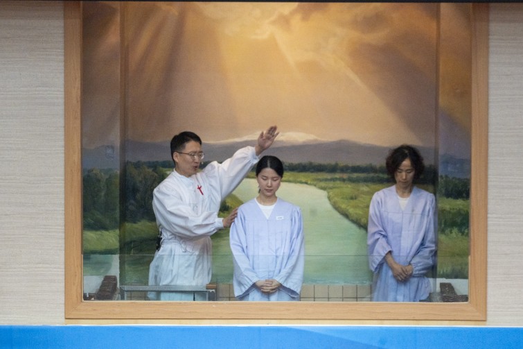 YTo1ODp7czo4OiJGaWxlTmFtZSI7czo0MDoiYjY4NmQyNDctZjgwNi00ZDRhLTg4YzAtMDE1NzBlMTEzMTViLmpwZyI7czoxMjoiRmlsZURhdGVUaW1lIjtpOjE3NjUxNjYxNjI7czo4OiJGaWxlU2l6ZSI7aToxOTM3NzkwO3M6ODoiRmlsZVR5cGUiO2k6MjtzOjg6Ik1pbWVUeXBlIjtzOjEwOiJpbWFnZS9qcGVnIjtzOjEzOiJTZWN0aW9uc0ZvdW5kIjtzOjMwOiJBTllfVEFHLCBJRkQwLCBUSFVNQk5BSUwsIEVYSUYiO3M6ODoiQ09NUFVURUQiO2E6OTp7czo0OiJodG1sIjtzOjI2OiJ3aWR0aD0iMTk3MCIgaGVpZ2h0PSIxMzEzIiI7czo2OiJIZWlnaHQiO2k6MTMxMztzOjU6IldpZHRoIjtpOjE5NzA7czo3OiJJc0NvbG9yIjtpOjE7czoxNzoiQnl0ZU9yZGVyTW90b3JvbGEiO2k6MDtzOjE1OiJBcGVydHVyZUZOdW1iZXIiO3M6NToiZi83LjEiO3M6OToiQ29weXJpZ2h0IjtzOjQ6IllBQkMiO3M6MTg6IlRodW1ibmFpbC5GaWxlVHlwZSI7aToyO3M6MTg6IlRodW1ibmFpbC5NaW1lVHlwZSI7czoxMDoiaW1hZ2UvanBlZyI7fXM6NDoiTWFrZSI7czo0OiJTT05ZIjtzOjU6Ik1vZGVsIjtzOjg6IklMQ0UtN000IjtzOjExOiJYUmVzb2x1dGlvbiI7czo1OiIyNDAvMSI7czoxMToiWVJlc29sdXRpb24iO3M6NToiMjQwLzEiO3M6MTQ6IlJlc29sdXRpb25Vbml0IjtpOjI7czo4OiJTb2Z0d2FyZSI7czo1MjoiQWRvYmUgUGhvdG9zaG9wIExpZ2h0cm9vbSBDbGFzc2ljIDE0LjEuMSAoTWFjaW50b3NoKSI7czo4OiJEYXRlVGltZSI7czoxOToiMjAyNToxMjowOCAwMTowODowOCI7czo2OiJBcnRpc3QiO3M6NzoiWUFCQ19TRyI7czo5OiJDb3B5cmlnaHQiO3M6NDoiWUFCQyI7czoxNjoiRXhpZl9JRkRfUG9pbnRlciI7aToyNTQ7czo5OiJUSFVNQk5BSUwiO2E6Njp7czoxMToiQ29tcHJlc3Npb24iO2k6NjtzOjExOiJYUmVzb2x1dGlvbiI7czo0OiI3Mi8xIjtzOjExOiJZUmVzb2x1dGlvbiI7czo0OiI3Mi8xIjtzOjE0OiJSZXNvbHV0aW9uVW5pdCI7aToyO3M6MjE6IkpQRUdJbnRlcmNoYW5nZUZvcm1hdCI7aToxMDQwO3M6Mjc6IkpQRUdJbnRlcmNoYW5nZUZvcm1hdExlbmd0aCI7aToxMTk0Mzt9czoxMjoiRXhwb3N1cmVUaW1lIjtzOjU6IjEvMjUwIjtzOjc6IkZOdW1iZXIiO3M6NToiNzEvMTAiO3M6MTU6IkV4cG9zdXJlUHJvZ3JhbSI7aToxO3M6MTU6IklTT1NwZWVkUmF0aW5ncyI7aToyMDAwO3M6MTk6IlVuZGVmaW5lZFRhZzoweDg4MzAiO2k6MjtzOjE5OiJVbmRlZmluZWRUYWc6MHg4ODMyIjtpOjIwMDA7czoxMToiRXhpZlZlcnNpb24iO3M6NDoiMDIzMiI7czoxNjoiRGF0ZVRpbWVPcmlnaW5hbCI7czoxOToiMjAyNToxMjowNyAxNDo0MzoxNyI7czoxNzoiRGF0ZVRpbWVEaWdpdGl6ZWQiO3M6MTk6IjIwMjU6MTI6MDcgMTQ6NDM6MTciO3M6MTk6IlVuZGVmaW5lZFRhZzoweDkwMTAiO3M6NjoiKzA5OjAwIjtzOjE5OiJVbmRlZmluZWRUYWc6MHg5MDExIjtzOjY6IiswOTowMCI7czoxOToiVW5kZWZpbmVkVGFnOjB4OTAxMiI7czo2OiIrMDk6MDAiO3M6MTc6IlNodXR0ZXJTcGVlZFZhbHVlIjtzOjE1OiI3OTY1Nzg0LzEwMDAwMDAiO3M6MTM6IkFwZXJ0dXJlVmFsdWUiO3M6MTU6IjU2NTU2MzgvMTAwMDAwMCI7czoxNToiQnJpZ2h0bmVzc1ZhbHVlIjtzOjk6IjU0MDQvMjU2MCI7czoxNzoiRXhwb3N1cmVCaWFzVmFsdWUiO3M6NDoiMC8xMCI7czoxNjoiTWF4QXBlcnR1cmVWYWx1ZSI7czo4OiIxMDI0LzI1NiI7czoxMjoiTWV0ZXJpbmdNb2RlIjtpOjU7czoxMToiTGlnaHRTb3VyY2UiO2k6MDtzOjU6IkZsYXNoIjtpOjEzO3M6MTE6IkZvY2FsTGVuZ3RoIjtzOjc6IjIwMDAvMTAiO3M6MTg6IlN1YlNlY1RpbWVPcmlnaW5hbCI7czozOiI5NzEiO3M6MTk6IlN1YlNlY1RpbWVEaWdpdGl6ZWQiO3M6MzoiOTcxIjtzOjEwOiJDb2xvclNwYWNlIjtpOjY1NTM1O3M6MjE6IkZvY2FsUGxhbmVYUmVzb2x1dGlvbiI7czoxNDoiNjQ0NDkzMzkvMzI3NjgiO3M6MjE6IkZvY2FsUGxhbmVZUmVzb2x1dGlvbiI7czoxNDoiNjQ0NDkzMzkvMzI3NjgiO3M6MjQ6IkZvY2FsUGxhbmVSZXNvbHV0aW9uVW5pdCI7aTozO3M6MTA6IkZpbGVTb3VyY2UiO3M6MToiAyI7czo5OiJTY2VuZVR5cGUiO3M6MToiASI7czoxNDoiQ3VzdG9tUmVuZGVyZWQiO2k6MDtzOjEyOiJFeHBvc3VyZU1vZGUiO2k6MTtzOjEyOiJXaGl0ZUJhbGFuY2UiO2k6MTtzOjE2OiJEaWdpdGFsWm9vbVJhdGlvIjtzOjU6IjE2LzE2IjtzOjIxOiJGb2NhbExlbmd0aEluMzVtbUZpbG0iO2k6MjAwO3M6MTY6IlNjZW5lQ2FwdHVyZVR5cGUiO2k6MDtzOjg6IkNvbnRyYXN0IjtpOjA7czoxMDoiU2F0dXJhdGlvbiI7aTowO3M6OToiU2hhcnBuZXNzIjtpOjA7czoxOToiVW5kZWZpbmVkVGFnOjB4QTQzMiI7YTo0OntpOjA7czo2OiI3MDAvMTAiO2k6MTtzOjc6IjIwMDAvMTAiO2k6MjtzOjU6IjQwLzEwIjtpOjM7czo1OiI0MC8xMCI7fXM6MTk6IlVuZGVmaW5lZFRhZzoweEE0MzQiO3M6MjA6IkZFIDcwLTIwMG1tIEY0IEcgT1NTIjt9