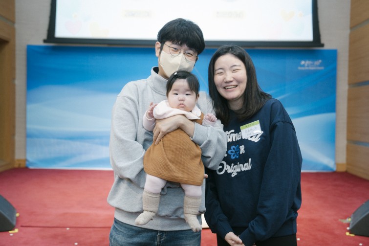 YTo1ODp7czo4OiJGaWxlTmFtZSI7czo0MDoiYzM2M2Y3OGMtN2MzNi00ODViLWJmNTEtOTJkZDQzMDdkM2ZmLmpwZyI7czoxMjoiRmlsZURhdGVUaW1lIjtpOjE3NjQ4Mjk3NjY7czo4OiJGaWxlU2l6ZSI7aToxMjg5ODY4O3M6ODoiRmlsZVR5cGUiO2k6MjtzOjg6Ik1pbWVUeXBlIjtzOjEwOiJpbWFnZS9qcGVnIjtzOjEzOiJTZWN0aW9uc0ZvdW5kIjtzOjMwOiJBTllfVEFHLCBJRkQwLCBUSFVNQk5BSUwsIEVYSUYiO3M6ODoiQ09NUFVURUQiO2E6OTp7czo0OiJodG1sIjtzOjI2OiJ3aWR0aD0iMTcwOCIgaGVpZ2h0PSIxMTM5IiI7czo2OiJIZWlnaHQiO2k6MTEzOTtzOjU6IldpZHRoIjtpOjE3MDg7czo3OiJJc0NvbG9yIjtpOjE7czoxNzoiQnl0ZU9yZGVyTW90b3JvbGEiO2k6MDtzOjE1OiJBcGVydHVyZUZOdW1iZXIiO3M6NToiZi8zLjIiO3M6OToiQ29weXJpZ2h0IjtzOjQ6IllBQkMiO3M6MTg6IlRodW1ibmFpbC5GaWxlVHlwZSI7aToyO3M6MTg6IlRodW1ibmFpbC5NaW1lVHlwZSI7czoxMDoiaW1hZ2UvanBlZyI7fXM6NDoiTWFrZSI7czo0OiJTT05ZIjtzOjU6Ik1vZGVsIjtzOjg6IklMQ0UtN000IjtzOjExOiJYUmVzb2x1dGlvbiI7czo1OiIyNDAvMSI7czoxMToiWVJlc29sdXRpb24iO3M6NToiMjQwLzEiO3M6MTQ6IlJlc29sdXRpb25Vbml0IjtpOjI7czo4OiJTb2Z0d2FyZSI7czo1MjoiQWRvYmUgUGhvdG9zaG9wIExpZ2h0cm9vbSBDbGFzc2ljIDE1LjAuMSAoTWFjaW50b3NoKSI7czo4OiJEYXRlVGltZSI7czoxOToiMjAyNToxMjowNCAxNToyNzo0OSI7czo2OiJBcnRpc3QiO3M6NzoiWUFCQ19TRyI7czo5OiJDb3B5cmlnaHQiO3M6NDoiWUFCQyI7czoxNjoiRXhpZl9JRkRfUG9pbnRlciI7aToyNTQ7czo5OiJUSFVNQk5BSUwiO2E6Njp7czoxMToiQ29tcHJlc3Npb24iO2k6NjtzOjExOiJYUmVzb2x1dGlvbiI7czo0OiI3Mi8xIjtzOjExOiJZUmVzb2x1dGlvbiI7czo0OiI3Mi8xIjtzOjE0OiJSZXNvbHV0aW9uVW5pdCI7aToyO3M6MjE6IkpQRUdJbnRlcmNoYW5nZUZvcm1hdCI7aToxMDQwO3M6Mjc6IkpQRUdJbnRlcmNoYW5nZUZvcm1hdExlbmd0aCI7aToxMzY2MTt9czoxMjoiRXhwb3N1cmVUaW1lIjtzOjU6IjEvMjUwIjtzOjc6IkZOdW1iZXIiO3M6NToiMzIvMTAiO3M6MTU6IkV4cG9zdXJlUHJvZ3JhbSI7aToxO3M6MTU6IklTT1NwZWVkUmF0aW5ncyI7aTo0MDA7czoxOToiVW5kZWZpbmVkVGFnOjB4ODgzMCI7aToyO3M6MTk6IlVuZGVmaW5lZFRhZzoweDg4MzIiO2k6NDAwO3M6MTE6IkV4aWZWZXJzaW9uIjtzOjQ6IjAyMzIiO3M6MTY6IkRhdGVUaW1lT3JpZ2luYWwiO3M6MTk6IjIwMjU6MTE6MzAgMTI6MzQ6NTAiO3M6MTc6IkRhdGVUaW1lRGlnaXRpemVkIjtzOjE5OiIyMDI1OjExOjMwIDEyOjM0OjUwIjtzOjE5OiJVbmRlZmluZWRUYWc6MHg5MDEwIjtzOjY6IiswOTowMCI7czoxOToiVW5kZWZpbmVkVGFnOjB4OTAxMSI7czo2OiIrMDk6MDAiO3M6MTk6IlVuZGVmaW5lZFRhZzoweDkwMTIiO3M6NjoiKzA5OjAwIjtzOjE3OiJTaHV0dGVyU3BlZWRWYWx1ZSI7czoxNToiNzk2NTc4NC8xMDAwMDAwIjtzOjEzOiJBcGVydHVyZVZhbHVlIjtzOjE1OiIzMzU2MTQ0LzEwMDAwMDAiO3M6MTU6IkJyaWdodG5lc3NWYWx1ZSI7czo5OiI3NTg0LzI1NjAiO3M6MTc6IkV4cG9zdXJlQmlhc1ZhbHVlIjtzOjQ6IjAvMTAiO3M6MTY6Ik1heEFwZXJ0dXJlVmFsdWUiO3M6NzoiNzYwLzI1NiI7czoxMjoiTWV0ZXJpbmdNb2RlIjtpOjU7czoxMToiTGlnaHRTb3VyY2UiO2k6MDtzOjU6IkZsYXNoIjtpOjEzO3M6MTE6IkZvY2FsTGVuZ3RoIjtzOjY6IjM3MC8xMCI7czoxODoiU3ViU2VjVGltZU9yaWdpbmFsIjtzOjM6IjY2NyI7czoxOToiU3ViU2VjVGltZURpZ2l0aXplZCI7czozOiI2NjciO3M6MTA6IkNvbG9yU3BhY2UiO2k6NjU1MzU7czoyMToiRm9jYWxQbGFuZVhSZXNvbHV0aW9uIjtzOjE0OiI2NDQ0OTMzOS8zMjc2OCI7czoyMToiRm9jYWxQbGFuZVlSZXNvbHV0aW9uIjtzOjE0OiI2NDQ0OTMzOS8zMjc2OCI7czoyNDoiRm9jYWxQbGFuZVJlc29sdXRpb25Vbml0IjtpOjM7czoxMDoiRmlsZVNvdXJjZSI7czoxOiIDIjtzOjk6IlNjZW5lVHlwZSI7czoxOiIBIjtzOjE0OiJDdXN0b21SZW5kZXJlZCI7aTowO3M6MTI6IkV4cG9zdXJlTW9kZSI7aToxO3M6MTI6IldoaXRlQmFsYW5jZSI7aToxO3M6MTY6IkRpZ2l0YWxab29tUmF0aW8iO3M6NToiMTYvMTYiO3M6MjE6IkZvY2FsTGVuZ3RoSW4zNW1tRmlsbSI7aTozNztzOjE2OiJTY2VuZUNhcHR1cmVUeXBlIjtpOjA7czo4OiJDb250cmFzdCI7aTowO3M6MTA6IlNhdHVyYXRpb24iO2k6MDtzOjk6IlNoYXJwbmVzcyI7aTowO3M6MTk6IlVuZGVmaW5lZFRhZzoweEE0MzIiO2E6NDp7aTowO3M6NjoiMjQwLzEwIjtpOjE7czo2OiI3MDAvMTAiO2k6MjtzOjU6IjI4LzEwIjtpOjM7czo1OiIyOC8xMCI7fXM6MTk6IlVuZGVmaW5lZFRhZzoweEE0MzQiO3M6MjE6IkZFIDI0LTcwbW0gRjIuOCBHTSBJSSI7fQ==