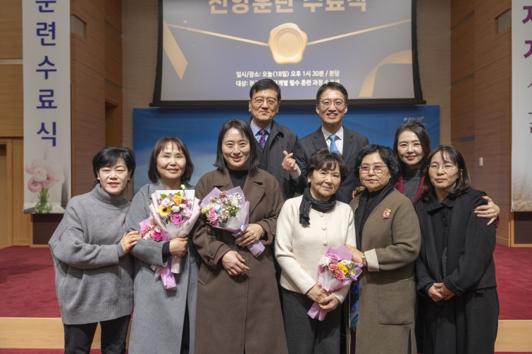 YTo1ODp7czo4OiJGaWxlTmFtZSI7czo0MDoiYzRkOTNkNjUtYjJiNi00OWZmLWI5MzYtMTQ0NWNmZWVhNDMxLmpwZyI7czoxMjoiRmlsZURhdGVUaW1lIjtpOjE3Njg4ODY1ODY7czo4OiJGaWxlU2l6ZSI7aToxMzI5MDYxO3M6ODoiRmlsZVR5cGUiO2k6MjtzOjg6Ik1pbWVUeXBlIjtzOjEwOiJpbWFnZS9qcGVnIjtzOjEzOiJTZWN0aW9uc0ZvdW5kIjtzOjMwOiJBTllfVEFHLCBJRkQwLCBUSFVNQk5BSUwsIEVYSUYiO3M6ODoiQ09NUFVURUQiO2E6OTp7czo0OiJodG1sIjtzOjI2OiJ3aWR0aD0iMTc0OCIgaGVpZ2h0PSIxMTY1IiI7czo2OiJIZWlnaHQiO2k6MTE2NTtzOjU6IldpZHRoIjtpOjE3NDg7czo3OiJJc0NvbG9yIjtpOjE7czoxNzoiQnl0ZU9yZGVyTW90b3JvbGEiO2k6MDtzOjE1OiJBcGVydHVyZUZOdW1iZXIiO3M6NToiZi8zLjUiO3M6OToiQ29weXJpZ2h0IjtzOjQ6IllBQkMiO3M6MTg6IlRodW1ibmFpbC5GaWxlVHlwZSI7aToyO3M6MTg6IlRodW1ibmFpbC5NaW1lVHlwZSI7czoxMDoiaW1hZ2UvanBlZyI7fXM6NDoiTWFrZSI7czo0OiJTT05ZIjtzOjU6Ik1vZGVsIjtzOjg6IklMQ0UtN000IjtzOjExOiJYUmVzb2x1dGlvbiI7czo1OiIyNDAvMSI7czoxMToiWVJlc29sdXRpb24iO3M6NToiMjQwLzEiO3M6MTQ6IlJlc29sdXRpb25Vbml0IjtpOjI7czo4OiJTb2Z0d2FyZSI7czo1MjoiQWRvYmUgUGhvdG9zaG9wIExpZ2h0cm9vbSBDbGFzc2ljIDE0LjEuMSAoTWFjaW50b3NoKSI7czo4OiJEYXRlVGltZSI7czoxOToiMjAyNjowMToxOSAyMToyOTowOCI7czo2OiJBcnRpc3QiO3M6NzoiWUFCQ19TRyI7czo5OiJDb3B5cmlnaHQiO3M6NDoiWUFCQyI7czoxNjoiRXhpZl9JRkRfUG9pbnRlciI7aToyNTQ7czo5OiJUSFVNQk5BSUwiO2E6Njp7czoxMToiQ29tcHJlc3Npb24iO2k6NjtzOjExOiJYUmVzb2x1dGlvbiI7czo0OiI3Mi8xIjtzOjExOiJZUmVzb2x1dGlvbiI7czo0OiI3Mi8xIjtzOjE0OiJSZXNvbHV0aW9uVW5pdCI7aToyO3M6MjE6IkpQRUdJbnRlcmNoYW5nZUZvcm1hdCI7aToxMDQwO3M6Mjc6IkpQRUdJbnRlcmNoYW5nZUZvcm1hdExlbmd0aCI7aToxNTkzMjt9czoxMjoiRXhwb3N1cmVUaW1lIjtzOjU6IjEvMTAwIjtzOjc6IkZOdW1iZXIiO3M6NToiMzUvMTAiO3M6MTU6IkV4cG9zdXJlUHJvZ3JhbSI7aToxO3M6MTU6IklTT1NwZWVkUmF0aW5ncyI7aToxMjU7czoxOToiVW5kZWZpbmVkVGFnOjB4ODgzMCI7aToyO3M6MTk6IlVuZGVmaW5lZFRhZzoweDg4MzIiO2k6MTI1O3M6MTE6IkV4aWZWZXJzaW9uIjtzOjQ6IjAyMzIiO3M6MTY6IkRhdGVUaW1lT3JpZ2luYWwiO3M6MTk6IjIwMjY6MDE6MTggMTU6MDM6MjIiO3M6MTc6IkRhdGVUaW1lRGlnaXRpemVkIjtzOjE5OiIyMDI2OjAxOjE4IDE1OjAzOjIyIjtzOjE5OiJVbmRlZmluZWRUYWc6MHg5MDEwIjtzOjY6IiswOTowMCI7czoxOToiVW5kZWZpbmVkVGFnOjB4OTAxMSI7czo2OiIrMDk6MDAiO3M6MTk6IlVuZGVmaW5lZFRhZzoweDkwMTIiO3M6NjoiKzA5OjAwIjtzOjE3OiJTaHV0dGVyU3BlZWRWYWx1ZSI7czoxNToiNjY0Mzg1Ni8xMDAwMDAwIjtzOjEzOiJBcGVydHVyZVZhbHVlIjtzOjEzOiIzNjE0NzEvMTAwMDAwIjtzOjE1OiJCcmlnaHRuZXNzVmFsdWUiO3M6OToiNzkwNC8yNTYwIjtzOjE3OiJFeHBvc3VyZUJpYXNWYWx1ZSI7czo0OiIwLzEwIjtzOjE2OiJNYXhBcGVydHVyZVZhbHVlIjtzOjc6Ijc2MC8yNTYiO3M6MTI6Ik1ldGVyaW5nTW9kZSI7aTo1O3M6MTE6IkxpZ2h0U291cmNlIjtpOjI1NTtzOjU6IkZsYXNoIjtpOjEzO3M6MTE6IkZvY2FsTGVuZ3RoIjtzOjY6IjI4MC8xMCI7czoxODoiU3ViU2VjVGltZU9yaWdpbmFsIjtzOjM6IjcyMiI7czoxOToiU3ViU2VjVGltZURpZ2l0aXplZCI7czozOiI3MjIiO3M6MTA6IkNvbG9yU3BhY2UiO2k6NjU1MzU7czoyMToiRm9jYWxQbGFuZVhSZXNvbHV0aW9uIjtzOjE0OiI2NDQ0OTMzOS8zMjc2OCI7czoyMToiRm9jYWxQbGFuZVlSZXNvbHV0aW9uIjtzOjE0OiI2NDQ0OTMzOS8zMjc2OCI7czoyNDoiRm9jYWxQbGFuZVJlc29sdXRpb25Vbml0IjtpOjM7czoxMDoiRmlsZVNvdXJjZSI7czoxOiIDIjtzOjk6IlNjZW5lVHlwZSI7czoxOiIBIjtzOjE0OiJDdXN0b21SZW5kZXJlZCI7aTowO3M6MTI6IkV4cG9zdXJlTW9kZSI7aToxO3M6MTI6IldoaXRlQmFsYW5jZSI7aToxO3M6MTY6IkRpZ2l0YWxab29tUmF0aW8iO3M6NToiMTYvMTYiO3M6MjE6IkZvY2FsTGVuZ3RoSW4zNW1tRmlsbSI7aToyODtzOjE2OiJTY2VuZUNhcHR1cmVUeXBlIjtpOjA7czo4OiJDb250cmFzdCI7aToxO3M6MTA6IlNhdHVyYXRpb24iO2k6MTtzOjk6IlNoYXJwbmVzcyI7aTowO3M6MTk6IlVuZGVmaW5lZFRhZzoweEE0MzIiO2E6NDp7aTowO3M6NjoiMjQwLzEwIjtpOjE7czo2OiI3MDAvMTAiO2k6MjtzOjU6IjI4LzEwIjtpOjM7czo1OiIyOC8xMCI7fXM6MTk6IlVuZGVmaW5lZFRhZzoweEE0MzQiO3M6MjE6IkZFIDI0LTcwbW0gRjIuOCBHTSBJSSI7fQ==