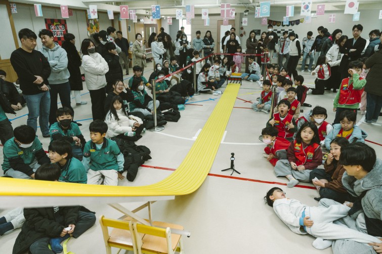 YTo1ODp7czo4OiJGaWxlTmFtZSI7czo0MDoiYzZmOWZmMzktMTFlYy00NzJjLWI5NzUtYjk4NjY2YWMwNmI0LmpwZyI7czoxMjoiRmlsZURhdGVUaW1lIjtpOjE3NjUwNzg5NDc7czo4OiJGaWxlU2l6ZSI7aToxNzA1ODYwO3M6ODoiRmlsZVR5cGUiO2k6MjtzOjg6Ik1pbWVUeXBlIjtzOjEwOiJpbWFnZS9qcGVnIjtzOjEzOiJTZWN0aW9uc0ZvdW5kIjtzOjMwOiJBTllfVEFHLCBJRkQwLCBUSFVNQk5BSUwsIEVYSUYiO3M6ODoiQ09NUFVURUQiO2E6OTp7czo0OiJodG1sIjtzOjI2OiJ3aWR0aD0iMTc1MiIgaGVpZ2h0PSIxMTY4IiI7czo2OiJIZWlnaHQiO2k6MTE2ODtzOjU6IldpZHRoIjtpOjE3NTI7czo3OiJJc0NvbG9yIjtpOjE7czoxNzoiQnl0ZU9yZGVyTW90b3JvbGEiO2k6MDtzOjE1OiJBcGVydHVyZUZOdW1iZXIiO3M6NToiZi8yLjgiO3M6OToiQ29weXJpZ2h0IjtzOjQ6IllBQkMiO3M6MTg6IlRodW1ibmFpbC5GaWxlVHlwZSI7aToyO3M6MTg6IlRodW1ibmFpbC5NaW1lVHlwZSI7czoxMDoiaW1hZ2UvanBlZyI7fXM6NDoiTWFrZSI7czo0OiJTT05ZIjtzOjU6Ik1vZGVsIjtzOjg6IklMQ0UtN000IjtzOjExOiJYUmVzb2x1dGlvbiI7czo1OiIyNDAvMSI7czoxMToiWVJlc29sdXRpb24iO3M6NToiMjQwLzEiO3M6MTQ6IlJlc29sdXRpb25Vbml0IjtpOjI7czo4OiJTb2Z0d2FyZSI7czo1MjoiQWRvYmUgUGhvdG9zaG9wIExpZ2h0cm9vbSBDbGFzc2ljIDE1LjAuMSAoTWFjaW50b3NoKSI7czo4OiJEYXRlVGltZSI7czoxOToiMjAyNToxMjowNyAxMjozNjo0MyI7czo2OiJBcnRpc3QiO3M6NzoiWUFCQ19TRyI7czo5OiJDb3B5cmlnaHQiO3M6NDoiWUFCQyI7czoxNjoiRXhpZl9JRkRfUG9pbnRlciI7aToyNTQ7czo5OiJUSFVNQk5BSUwiO2E6Njp7czoxMToiQ29tcHJlc3Npb24iO2k6NjtzOjExOiJYUmVzb2x1dGlvbiI7czo0OiI3Mi8xIjtzOjExOiJZUmVzb2x1dGlvbiI7czo0OiI3Mi8xIjtzOjE0OiJSZXNvbHV0aW9uVW5pdCI7aToyO3M6MjE6IkpQRUdJbnRlcmNoYW5nZUZvcm1hdCI7aToxMDQwO3M6Mjc6IkpQRUdJbnRlcmNoYW5nZUZvcm1hdExlbmd0aCI7aToyMTk5NTt9czoxMjoiRXhwb3N1cmVUaW1lIjtzOjU6IjEvMjUwIjtzOjc6IkZOdW1iZXIiO3M6NToiMjgvMTAiO3M6MTU6IkV4cG9zdXJlUHJvZ3JhbSI7aToxO3M6MTU6IklTT1NwZWVkUmF0aW5ncyI7aTozMjA7czoxOToiVW5kZWZpbmVkVGFnOjB4ODgzMCI7aToyO3M6MTk6IlVuZGVmaW5lZFRhZzoweDg4MzIiO2k6MzIwO3M6MTE6IkV4aWZWZXJzaW9uIjtzOjQ6IjAyMzIiO3M6MTY6IkRhdGVUaW1lT3JpZ2luYWwiO3M6MTk6IjIwMjU6MTI6MDYgMTA6Mjc6MzkiO3M6MTc6IkRhdGVUaW1lRGlnaXRpemVkIjtzOjE5OiIyMDI1OjEyOjA2IDEwOjI3OjM5IjtzOjE5OiJVbmRlZmluZWRUYWc6MHg5MDEwIjtzOjY6IiswOTowMCI7czoxOToiVW5kZWZpbmVkVGFnOjB4OTAxMSI7czo2OiIrMDk6MDAiO3M6MTk6IlVuZGVmaW5lZFRhZzoweDkwMTIiO3M6NjoiKzA5OjAwIjtzOjE3OiJTaHV0dGVyU3BlZWRWYWx1ZSI7czoxNToiNzk2NTc4NC8xMDAwMDAwIjtzOjEzOiJBcGVydHVyZVZhbHVlIjtzOjE1OiIyOTcwODU0LzEwMDAwMDAiO3M6MTU6IkJyaWdodG5lc3NWYWx1ZSI7czo5OiI4MDg0LzI1NjAiO3M6MTc6IkV4cG9zdXJlQmlhc1ZhbHVlIjtzOjQ6IjAvMTAiO3M6MTY6Ik1heEFwZXJ0dXJlVmFsdWUiO3M6NzoiNzYwLzI1NiI7czoxMjoiTWV0ZXJpbmdNb2RlIjtpOjU7czoxMToiTGlnaHRTb3VyY2UiO2k6MDtzOjU6IkZsYXNoIjtpOjE1O3M6MTE6IkZvY2FsTGVuZ3RoIjtzOjY6IjI0MC8xMCI7czoxODoiU3ViU2VjVGltZU9yaWdpbmFsIjtzOjM6IjQ3NiI7czoxOToiU3ViU2VjVGltZURpZ2l0aXplZCI7czozOiI0NzYiO3M6MTA6IkNvbG9yU3BhY2UiO2k6NjU1MzU7czoyMToiRm9jYWxQbGFuZVhSZXNvbHV0aW9uIjtzOjE0OiI2NDQ0OTMzOS8zMjc2OCI7czoyMToiRm9jYWxQbGFuZVlSZXNvbHV0aW9uIjtzOjE0OiI2NDQ0OTMzOS8zMjc2OCI7czoyNDoiRm9jYWxQbGFuZVJlc29sdXRpb25Vbml0IjtpOjM7czoxMDoiRmlsZVNvdXJjZSI7czoxOiIDIjtzOjk6IlNjZW5lVHlwZSI7czoxOiIBIjtzOjE0OiJDdXN0b21SZW5kZXJlZCI7aTowO3M6MTI6IkV4cG9zdXJlTW9kZSI7aToxO3M6MTI6IldoaXRlQmFsYW5jZSI7aToxO3M6MTY6IkRpZ2l0YWxab29tUmF0aW8iO3M6NToiMTYvMTYiO3M6MjE6IkZvY2FsTGVuZ3RoSW4zNW1tRmlsbSI7aToyNDtzOjE2OiJTY2VuZUNhcHR1cmVUeXBlIjtpOjA7czo4OiJDb250cmFzdCI7aTowO3M6MTA6IlNhdHVyYXRpb24iO2k6MDtzOjk6IlNoYXJwbmVzcyI7aTowO3M6MTk6IlVuZGVmaW5lZFRhZzoweEE0MzIiO2E6NDp7aTowO3M6NjoiMjQwLzEwIjtpOjE7czo2OiI3MDAvMTAiO2k6MjtzOjU6IjI4LzEwIjtpOjM7czo1OiIyOC8xMCI7fXM6MTk6IlVuZGVmaW5lZFRhZzoweEE0MzQiO3M6MjE6IkZFIDI0LTcwbW0gRjIuOCBHTSBJSSI7fQ==