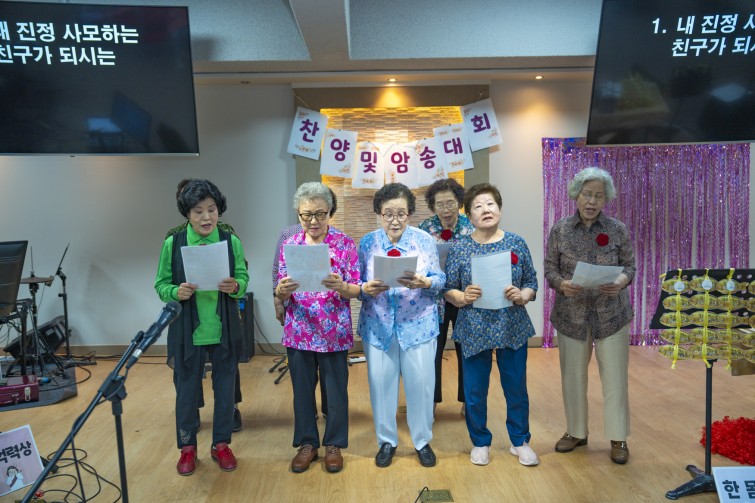 YTo1ODp7czo4OiJGaWxlTmFtZSI7czo0MDoiY2EyZTVjOTQtZTQ5NS00NjNkLTgzMWEtZDU0NGVlYTllN2JiLmpwZyI7czoxMjoiRmlsZURhdGVUaW1lIjtpOjE3NTEwMDAzNDU7czo4OiJGaWxlU2l6ZSI7aToxODMzNTY2O3M6ODoiRmlsZVR5cGUiO2k6MjtzOjg6Ik1pbWVUeXBlIjtzOjEwOiJpbWFnZS9qcGVnIjtzOjEzOiJTZWN0aW9uc0ZvdW5kIjtzOjMwOiJBTllfVEFHLCBJRkQwLCBUSFVNQk5BSUwsIEVYSUYiO3M6ODoiQ09NUFVURUQiO2E6OTp7czo0OiJodG1sIjtzOjI2OiJ3aWR0aD0iMTc1MiIgaGVpZ2h0PSIxMTY4IiI7czo2OiJIZWlnaHQiO2k6MTE2ODtzOjU6IldpZHRoIjtpOjE3NTI7czo3OiJJc0NvbG9yIjtpOjE7czoxNzoiQnl0ZU9yZGVyTW90b3JvbGEiO2k6MDtzOjE1OiJBcGVydHVyZUZOdW1iZXIiO3M6NToiZi8yLjgiO3M6OToiQ29weXJpZ2h0IjtzOjQ6IllBQkMiO3M6MTg6IlRodW1ibmFpbC5GaWxlVHlwZSI7aToyO3M6MTg6IlRodW1ibmFpbC5NaW1lVHlwZSI7czoxMDoiaW1hZ2UvanBlZyI7fXM6NDoiTWFrZSI7czo0OiJTT05ZIjtzOjU6Ik1vZGVsIjtzOjg6IklMQ0UtN000IjtzOjExOiJYUmVzb2x1dGlvbiI7czo1OiIyNDAvMSI7czoxMToiWVJlc29sdXRpb24iO3M6NToiMjQwLzEiO3M6MTQ6IlJlc29sdXRpb25Vbml0IjtpOjI7czo4OiJTb2Z0d2FyZSI7czo1MDoiQWRvYmUgUGhvdG9zaG9wIExpZ2h0cm9vbSBDbGFzc2ljIDE0LjQgKE1hY2ludG9zaCkiO3M6ODoiRGF0ZVRpbWUiO3M6MTk6IjIwMjU6MDY6MjcgMTM6NTY6MzAiO3M6NjoiQXJ0aXN0IjtzOjc6IllBQkNfU0ciO3M6OToiQ29weXJpZ2h0IjtzOjQ6IllBQkMiO3M6MTY6IkV4aWZfSUZEX1BvaW50ZXIiO2k6MjUyO3M6OToiVEhVTUJOQUlMIjthOjY6e3M6MTE6IkNvbXByZXNzaW9uIjtpOjY7czoxMToiWFJlc29sdXRpb24iO3M6NDoiNzIvMSI7czoxMToiWVJlc29sdXRpb24iO3M6NDoiNzIvMSI7czoxNDoiUmVzb2x1dGlvblVuaXQiO2k6MjtzOjIxOiJKUEVHSW50ZXJjaGFuZ2VGb3JtYXQiO2k6MTAzODtzOjI3OiJKUEVHSW50ZXJjaGFuZ2VGb3JtYXRMZW5ndGgiO2k6MTkyOTQ7fXM6MTI6IkV4cG9zdXJlVGltZSI7czo1OiIxLzE2MCI7czo3OiJGTnVtYmVyIjtzOjU6IjI4LzEwIjtzOjE1OiJFeHBvc3VyZVByb2dyYW0iO2k6MTtzOjE1OiJJU09TcGVlZFJhdGluZ3MiO2k6MjUwO3M6MTk6IlVuZGVmaW5lZFRhZzoweDg4MzAiO2k6MjtzOjE5OiJVbmRlZmluZWRUYWc6MHg4ODMyIjtpOjI1MDtzOjExOiJFeGlmVmVyc2lvbiI7czo0OiIwMjMyIjtzOjE2OiJEYXRlVGltZU9yaWdpbmFsIjtzOjE5OiIyMDI1OjA2OjI3IDExOjIzOjIwIjtzOjE3OiJEYXRlVGltZURpZ2l0aXplZCI7czoxOToiMjAyNTowNjoyNyAxMToyMzoyMCI7czoxOToiVW5kZWZpbmVkVGFnOjB4OTAxMCI7czo2OiIrMDk6MDAiO3M6MTk6IlVuZGVmaW5lZFRhZzoweDkwMTEiO3M6NjoiKzA5OjAwIjtzOjE5OiJVbmRlZmluZWRUYWc6MHg5MDEyIjtzOjY6IiswOTowMCI7czoxNzoiU2h1dHRlclNwZWVkVmFsdWUiO3M6MTU6IjczMjE5MjgvMTAwMDAwMCI7czoxMzoiQXBlcnR1cmVWYWx1ZSI7czoxNToiMjk3MDg1NC8xMDAwMDAwIjtzOjE1OiJCcmlnaHRuZXNzVmFsdWUiO3M6OToiNTgzNC8yNTYwIjtzOjE3OiJFeHBvc3VyZUJpYXNWYWx1ZSI7czo0OiIwLzEwIjtzOjE2OiJNYXhBcGVydHVyZVZhbHVlIjtzOjc6Ijc2MC8yNTYiO3M6MTI6Ik1ldGVyaW5nTW9kZSI7aTo1O3M6MTE6IkxpZ2h0U291cmNlIjtpOjA7czo1OiJGbGFzaCI7aToxMztzOjExOiJGb2NhbExlbmd0aCI7czo2OiIzMjAvMTAiO3M6MTg6IlN1YlNlY1RpbWVPcmlnaW5hbCI7czozOiIzMjUiO3M6MTk6IlN1YlNlY1RpbWVEaWdpdGl6ZWQiO3M6MzoiMzI1IjtzOjEwOiJDb2xvclNwYWNlIjtpOjY1NTM1O3M6MjE6IkZvY2FsUGxhbmVYUmVzb2x1dGlvbiI7czoxNDoiNjQ0NDkzMzkvMzI3NjgiO3M6MjE6IkZvY2FsUGxhbmVZUmVzb2x1dGlvbiI7czoxNDoiNjQ0NDkzMzkvMzI3NjgiO3M6MjQ6IkZvY2FsUGxhbmVSZXNvbHV0aW9uVW5pdCI7aTozO3M6MTA6IkZpbGVTb3VyY2UiO3M6MToiAyI7czo5OiJTY2VuZVR5cGUiO3M6MToiASI7czoxNDoiQ3VzdG9tUmVuZGVyZWQiO2k6MDtzOjEyOiJFeHBvc3VyZU1vZGUiO2k6MTtzOjEyOiJXaGl0ZUJhbGFuY2UiO2k6MTtzOjE2OiJEaWdpdGFsWm9vbVJhdGlvIjtzOjU6IjE2LzE2IjtzOjIxOiJGb2NhbExlbmd0aEluMzVtbUZpbG0iO2k6MzI7czoxNjoiU2NlbmVDYXB0dXJlVHlwZSI7aTowO3M6ODoiQ29udHJhc3QiO2k6MDtzOjEwOiJTYXR1cmF0aW9uIjtpOjA7czo5OiJTaGFycG5lc3MiO2k6MDtzOjE5OiJVbmRlZmluZWRUYWc6MHhBNDMyIjthOjQ6e2k6MDtzOjY6IjI0MC8xMCI7aToxO3M6NjoiNzAwLzEwIjtpOjI7czo1OiIyOC8xMCI7aTozO3M6NToiMjgvMTAiO31zOjE5OiJVbmRlZmluZWRUYWc6MHhBNDM0IjtzOjIxOiJGRSAyNC03MG1tIEYyLjggR00gSUkiO30=