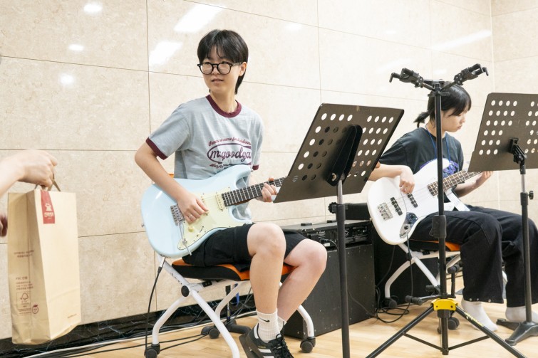 YTo1NDp7czo4OiJGaWxlTmFtZSI7czo0MDoiY2JiMDk1MDQtY2UzOS00Yjc1LWJhMzEtNjhmMmQxY2EzMjdhLmpwZyI7czoxMjoiRmlsZURhdGVUaW1lIjtpOjE3NTM3NjYwODQ7czo4OiJGaWxlU2l6ZSI7aToxMTYzNzY0O3M6ODoiRmlsZVR5cGUiO2k6MjtzOjg6Ik1pbWVUeXBlIjtzOjEwOiJpbWFnZS9qcGVnIjtzOjEzOiJTZWN0aW9uc0ZvdW5kIjtzOjMwOiJBTllfVEFHLCBJRkQwLCBUSFVNQk5BSUwsIEVYSUYiO3M6ODoiQ09NUFVURUQiO2E6ODp7czo0OiJodG1sIjtzOjI2OiJ3aWR0aD0iMTUwMCIgaGVpZ2h0PSIxMDAwIiI7czo2OiJIZWlnaHQiO2k6MTAwMDtzOjU6IldpZHRoIjtpOjE1MDA7czo3OiJJc0NvbG9yIjtpOjE7czoxNzoiQnl0ZU9yZGVyTW90b3JvbGEiO2k6MDtzOjE1OiJBcGVydHVyZUZOdW1iZXIiO3M6NToiZi80LjAiO3M6MTg6IlRodW1ibmFpbC5GaWxlVHlwZSI7aToyO3M6MTg6IlRodW1ibmFpbC5NaW1lVHlwZSI7czoxMDoiaW1hZ2UvanBlZyI7fXM6NDoiTWFrZSI7czo0OiJTT05ZIjtzOjU6Ik1vZGVsIjtzOjk6IklMQ0UtNjUwMCI7czoxMToiWFJlc29sdXRpb24iO3M6NToiMjQwLzEiO3M6MTE6IllSZXNvbHV0aW9uIjtzOjU6IjI0MC8xIjtzOjE0OiJSZXNvbHV0aW9uVW5pdCI7aToyO3M6ODoiU29mdHdhcmUiO3M6NTA6IkFkb2JlIFBob3Rvc2hvcCBMaWdodHJvb20gQ2xhc3NpYyAxNC40IChNYWNpbnRvc2gpIjtzOjg6IkRhdGVUaW1lIjtzOjE5OiIyMDI1OjA3OjI5IDE0OjE0OjI0IjtzOjE2OiJFeGlmX0lGRF9Qb2ludGVyIjtpOjIxNDtzOjk6IlRIVU1CTkFJTCI7YTo2OntzOjExOiJDb21wcmVzc2lvbiI7aTo2O3M6MTE6IlhSZXNvbHV0aW9uIjtzOjQ6IjcyLzEiO3M6MTE6IllSZXNvbHV0aW9uIjtzOjQ6IjcyLzEiO3M6MTQ6IlJlc29sdXRpb25Vbml0IjtpOjI7czoyMToiSlBFR0ludGVyY2hhbmdlRm9ybWF0IjtpOjk3NjtzOjI3OiJKUEVHSW50ZXJjaGFuZ2VGb3JtYXRMZW5ndGgiO2k6MTcxMTI7fXM6MTI6IkV4cG9zdXJlVGltZSI7czo1OiIxLzI1MCI7czo3OiJGTnVtYmVyIjtzOjM6IjQvMSI7czoxNToiRXhwb3N1cmVQcm9ncmFtIjtpOjM7czoxNToiSVNPU3BlZWRSYXRpbmdzIjtpOjQwMDA7czoxOToiVW5kZWZpbmVkVGFnOjB4ODgzMCI7aToyO3M6MTk6IlVuZGVmaW5lZFRhZzoweDg4MzIiO2k6NDAwMDtzOjExOiJFeGlmVmVyc2lvbiI7czo0OiIwMjMxIjtzOjE2OiJEYXRlVGltZU9yaWdpbmFsIjtzOjE5OiIyMDI1OjA3OjI3IDA5OjU3OjU0IjtzOjE3OiJEYXRlVGltZURpZ2l0aXplZCI7czoxOToiMjAyNTowNzoyNyAwOTo1Nzo1NCI7czoxOToiVW5kZWZpbmVkVGFnOjB4OTAxMCI7czo2OiIrMDk6MDAiO3M6MTk6IlVuZGVmaW5lZFRhZzoweDkwMTEiO3M6NjoiKzEwOjAwIjtzOjE5OiJVbmRlZmluZWRUYWc6MHg5MDEyIjtzOjY6IisxMDowMCI7czoxNzoiU2h1dHRlclNwZWVkVmFsdWUiO3M6MTU6Ijc5NjU3ODQvMTAwMDAwMCI7czoxMzoiQXBlcnR1cmVWYWx1ZSI7czozOiI0LzEiO3M6MTU6IkJyaWdodG5lc3NWYWx1ZSI7czo5OiI3OTY0LzI1NjAiO3M6MTc6IkV4cG9zdXJlQmlhc1ZhbHVlIjtzOjQ6IjAvMTAiO3M6MTY6Ik1heEFwZXJ0dXJlVmFsdWUiO3M6ODoiMTAyNC8yNTYiO3M6MTI6Ik1ldGVyaW5nTW9kZSI7aTo1O3M6MTE6IkxpZ2h0U291cmNlIjtpOjA7czo1OiJGbGFzaCI7aToxNjtzOjExOiJGb2NhbExlbmd0aCI7czo2OiIyNDAvMTAiO3M6MTA6IkNvbG9yU3BhY2UiO2k6NjU1MzU7czoyMToiRm9jYWxQbGFuZVhSZXNvbHV0aW9uIjtzOjE0OiI4MzY2Mjk3OS8zMjc2OCI7czoyMToiRm9jYWxQbGFuZVlSZXNvbHV0aW9uIjtzOjE0OiI4MzY2Mjk3OS8zMjc2OCI7czoyNDoiRm9jYWxQbGFuZVJlc29sdXRpb25Vbml0IjtpOjM7czoxMDoiRmlsZVNvdXJjZSI7czoxOiIDIjtzOjk6IlNjZW5lVHlwZSI7czoxOiIBIjtzOjE0OiJDdXN0b21SZW5kZXJlZCI7aTowO3M6MTI6IkV4cG9zdXJlTW9kZSI7aTowO3M6MTI6IldoaXRlQmFsYW5jZSI7aTowO3M6MTY6IkRpZ2l0YWxab29tUmF0aW8iO3M6NToiMTYvMTYiO3M6MjE6IkZvY2FsTGVuZ3RoSW4zNW1tRmlsbSI7aTozNjtzOjE2OiJTY2VuZUNhcHR1cmVUeXBlIjtpOjA7czo4OiJDb250cmFzdCI7aTowO3M6MTA6IlNhdHVyYXRpb24iO2k6MDtzOjk6IlNoYXJwbmVzcyI7aTowO3M6MTk6IlVuZGVmaW5lZFRhZzoweEE0MzIiO2E6NDp7aTowO3M6NjoiMjQwLzEwIjtpOjE7czo3OiIxMDUwLzEwIjtpOjI7czo1OiI0MC8xMCI7aTozO3M6NToiNDAvMTAiO31zOjE5OiJVbmRlZmluZWRUYWc6MHhBNDM0IjtzOjIwOiJGRSAyNC0xMDVtbSBGNCBHIE9TUyI7fQ==